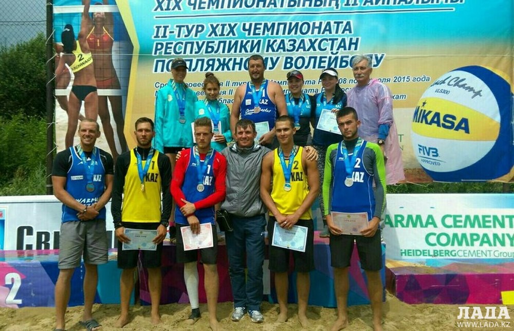 Воспитанники Актауской школы волейбола- победители второго тура чемпионата Казахстана.