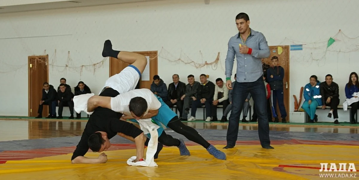 Борьба накаляется. Фото Ольги Ярославской||news_pic_more|<!--TBegin--><a href="https://img.lada.kz/2015-03/1426930636_4x4x0005.jpg" onclick="return hs.expand(this)" ><img align="left" src="https://img.lada.kz/2015-03/thumbs/1426930636_4x4x0005.jpg" alt='В Актау стартовал турнир по спортивной борьбе курэш' title='В Актау стартовал турнир по спортивной борьбе курэш'  /></a><!--TEnd--><br /><!--TBegin--><a href="https://img.lada.kz/2015-03/1426930631_4x4x0020.jpg" onclick="return hs.expand(this)" ><img align="left" src="https://img.lada.kz/2015-03/thumbs/1426930631_4x4x0020.jpg" alt='В Актау стартовал турнир по спортивной борьбе курэш' title='В Актау стартовал турнир по спортивной борьбе курэш'  /></a><!--TEnd--><br /><!--TBegin--><a href="https://img.lada.kz/2015-03/1426930640_4x4x0028.jpg" onclick="return hs.expand(this)" ><img align="left" src="https://img.lada.kz/2015-03/thumbs/1426930640_4x4x0028.jpg" alt='В Актау стартовал турнир по спортивной борьбе курэш' title='В Актау стартовал турнир по спортивной борьбе курэш'  /></a><!--TEnd--><br /><!--TBegin--><a href="https://img.lada.kz/2015-03/1426930633_4x4x0039.jpg" onclick="return hs.expand(this)" ><img align="left" src="https://img.lada.kz/2015-03/thumbs/1426930633_4x4x0039.jpg" alt='В Актау стартовал турнир по спортивной борьбе курэш' title='В Актау стартовал турнир по спортивной борьбе курэш'  /></a><!--TEnd--><br /><!--TBegin--><a href="https://img.lada.kz/2015-03/1426930615_4x4x0042.jpg" onclick="return hs.expand(this)" ><img align="left" src="https://img.lada.kz/2015-03/thumbs/1426930615_4x4x0042.jpg" alt='В Актау стартовал турнир по спортивной борьбе курэш' title='В Актау стартовал турнир по спортивной борьбе курэш'  /></a><!--TEnd--><br /><!--TBegin--><a href="https://img.lada.kz/2015-03/1426930680_4x4x0049.jpg" onclick="return hs.expand(this)" ><img align="left" src="https://img.lada.kz/2015-03/thumbs/1426930680_4x4x0049.jpg" alt='В Актау стартовал турнир по спортивной борьбе курэш' title='В Актау стартовал турнир по спортивной борьбе курэш'  /></a><!--TEnd--><br /><!--TBegin--><a href="https://img.lada.kz/2015-03/1426930685_4x4x0064.jpg" onclick="return hs.expand(this)" ><img align="left" src="https://img.lada.kz/2015-03/thumbs/1426930685_4x4x0064.jpg" alt='В Актау стартовал турнир по спортивной борьбе курэш' title='В Актау стартовал турнир по спортивной борьбе курэш'  /></a><!--TEnd--><br /><!--TBegin--><a href="https://img.lada.kz/2015-03/1426930661_4x4x0077.jpg" onclick="return hs.expand(this)" ><img align="left" src="https://img.lada.kz/2015-03/thumbs/1426930661_4x4x0077.jpg" alt='В Актау стартовал турнир по спортивной борьбе курэш' title='В Актау стартовал турнир по спортивной борьбе курэш'  /></a><!--TEnd--><br /><!--TBegin--><a href="https://img.lada.kz/2015-03/1426930645_4x4x0092.jpg" onclick="return hs.expand(this)" ><img align="left" src="https://img.lada.kz/2015-03/thumbs/1426930645_4x4x0092.jpg" alt='В Актау стартовал турнир по спортивной борьбе курэш' title='В Актау стартовал турнир по спортивной борьбе курэш'  /></a><!--TEnd--><br /><!--TBegin--><a href="https://img.lada.kz/2015-03/1426930682_4x4x0102.jpg" onclick="return hs.expand(this)" ><img align="left" src="https://img.lada.kz/2015-03/thumbs/1426930682_4x4x0102.jpg" alt='В Актау стартовал турнир по спортивной борьбе курэш' title='В Актау стартовал турнир по спортивной борьбе курэш'  /></a><!--TEnd--><br /><!--TBegin--><a href="https://img.lada.kz/2015-03/1426930680_4x4x0110.jpg" onclick="return hs.expand(this)" ><img align="left" src="https://img.lada.kz/2015-03/thumbs/1426930680_4x4x0110.jpg" alt='В Актау стартовал турнир по спортивной борьбе курэш' title='В Актау стартовал турнир по спортивной борьбе курэш'  /></a><!--TEnd--><br /><!--TBegin--><a href="https://img.lada.kz/2015-03/1426930708_4x4x0112.jpg" onclick="return hs.expand(this)" ><img align="left" src="https://img.lada.kz/2015-03/thumbs/1426930708_4x4x0112.jpg" alt='В Актау стартовал турнир по спортивной борьбе курэш' title='В Актау стартовал турнир по спортивной борьбе курэш'  /></a><!--TEnd--><br /><!--TBegin--><a href="https://img.lada.kz/2015-03/1426930705_4x4x9865.jpg" onclick="return hs.expand(this)" ><img align="left" src="https://img.lada.kz/2015-03/thumbs/1426930705_4x4x9865.jpg" alt='В Актау стартовал турнир по спортивной борьбе курэш' title='В Актау стартовал турнир по спортивной борьбе курэш'  /></a><!--TEnd--><br /><!--TBegin--><a href="https://img.lada.kz/2015-03/1426930659_4x4x9866.jpg" onclick="return hs.expand(this)" ><img align="left" src="https://img.lada.kz/2015-03/thumbs/1426930659_4x4x9866.jpg" alt='В Актау стартовал турнир по спортивной борьбе курэш' title='В Актау стартовал турнир по спортивной борьбе курэш'  /></a><!--TEnd--><br /><!--TBegin--><a href="https://img.lada.kz/2015-03/1426930660_4x4x9869.jpg" onclick="return hs.expand(this)" ><img align="left" src="https://img.lada.kz/2015-03/thumbs/1426930660_4x4x9869.jpg" alt='В Актау стартовал турнир по спортивной борьбе курэш' title='В Актау стартовал турнир по спортивной борьбе курэш'  /></a><!--TEnd--><br /><!--TBegin--><a href="https://img.lada.kz/2015-03/1426930705_4x4x9879.jpg" onclick="return hs.expand(this)" ><img align="left" src="https://img.lada.kz/2015-03/thumbs/1426930705_4x4x9879.jpg" alt='В Актау стартовал турнир по спортивной борьбе курэш' title='В Актау стартовал турнир по спортивной борьбе курэш'  /></a><!--TEnd--><br /><!--TBegin--><a href="https://img.lada.kz/2015-03/1426930689_4x4x9885.jpg" onclick="return hs.expand(this)" ><img align="left" src="https://img.lada.kz/2015-03/thumbs/1426930689_4x4x9885.jpg" alt='В Актау стартовал турнир по спортивной борьбе курэш' title='В Актау стартовал турнир по спортивной борьбе курэш'  /></a><!--TEnd--><br /><!--TBegin--><a href="https://img.lada.kz/2015-03/1426930712_4x4x9894.jpg" onclick="return hs.expand(this)" ><img align="left" src="https://img.lada.kz/2015-03/thumbs/1426930712_4x4x9894.jpg" alt='В Актау стартовал турнир по спортивной борьбе курэш' title='В Актау стартовал турнир по спортивной борьбе курэш'  /></a><!--TEnd--><br /><!--TBegin--><a href="https://img.lada.kz/2015-03/1426930673_4x4x9911.jpg" onclick="return hs.expand(this)" ><img align="left" src="https://img.lada.kz/2015-03/thumbs/1426930673_4x4x9911.jpg" alt='В Актау стартовал турнир по спортивной борьбе курэш' title='В Актау стартовал турнир по спортивной борьбе курэш'  /></a><!--TEnd--><br /><!--TBegin--><a href="https://img.lada.kz/2015-03/1426930636_4x4x9928.jpg" onclick="return hs.expand(this)" ><img align="left" src="https://img.lada.kz/2015-03/thumbs/1426930636_4x4x9928.jpg" alt='В Актау стартовал турнир по спортивной борьбе курэш' title='В Актау стартовал турнир по спортивной борьбе курэш'  /></a><!--TEnd--><br /><!--TBegin--><a href="https://img.lada.kz/2015-03/1426930668_4x4x9957.jpg" onclick="return hs.expand(this)" ><img align="left" src="https://img.lada.kz/2015-03/thumbs/1426930668_4x4x9957.jpg" alt='В Актау стартовал турнир по спортивной борьбе курэш' title='В Актау стартовал турнир по спортивной борьбе курэш'  /></a><!--TEnd--><br /><!--TBegin--><a href="https://img.lada.kz/2015-03/1426930685_4x4x9968.jpg" onclick="return hs.expand(this)" ><img align="left" src="https://img.lada.kz/2015-03/thumbs/1426930685_4x4x9968.jpg" alt='В Актау стартовал турнир по спортивной борьбе курэш' title='В Актау стартовал турнир по спортивной борьбе курэш'  /></a><!--TEnd--><br /><!--TBegin--><a href="https://img.lada.kz/2015-03/1426930687_4x4x9977.jpg" onclick="return hs.expand(this)" ><img align="left" src="https://img.lada.kz/2015-03/thumbs/1426930687_4x4x9977.jpg" alt='В Актау стартовал турнир по спортивной борьбе курэш' title='В Актау стартовал турнир по спортивной борьбе курэш'  /></a><!--TEnd-->