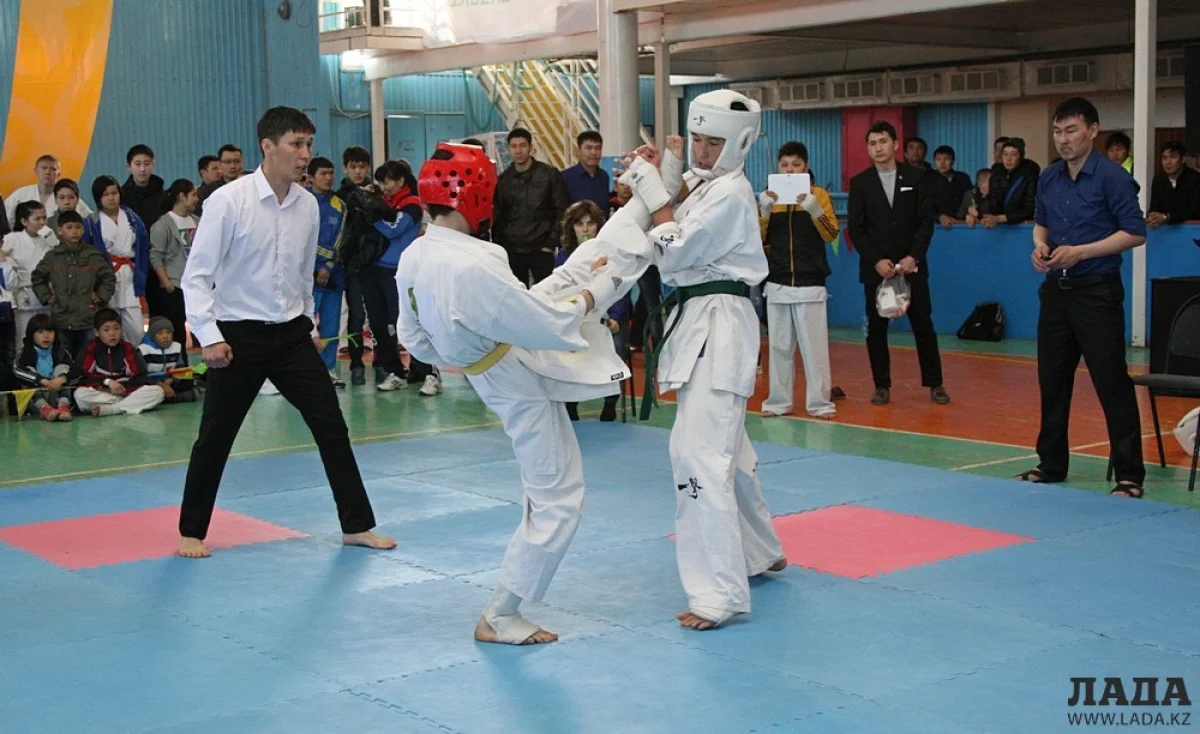 Соревнования среди юношей. Фото Ольги Ярославской||news_pic_more|<!--TBegin--><a href="https://img.lada.kz/2015-03/1427088897_dom-2314.jpg" onclick="return hs.expand(this)" ><img align="left" src="https://img.lada.kz/2015-03/thumbs/1427088897_dom-2314.jpg" alt='В Актау прошел чемпионат Казахстана по карате-до кекушинкай' title='В Актау прошел чемпионат Казахстана по карате-до кекушинкай'  /></a><!--TEnd--><br /><!--TBegin--><a href="https://img.lada.kz/2015-03/1427088913_dom-2318.jpg" onclick="return hs.expand(this)" ><img align="left" src="https://img.lada.kz/2015-03/thumbs/1427088913_dom-2318.jpg" alt='В Актау прошел чемпионат Казахстана по карате-до кекушинкай' title='В Актау прошел чемпионат Казахстана по карате-до кекушинкай'  /></a><!--TEnd--><br /><!--TBegin--><a href="https://img.lada.kz/2015-03/1427088970_dom-2328.jpg" onclick="return hs.expand(this)" ><img align="left" src="https://img.lada.kz/2015-03/thumbs/1427088970_dom-2328.jpg" alt='В Актау прошел чемпионат Казахстана по карате-до кекушинкай' title='В Актау прошел чемпионат Казахстана по карате-до кекушинкай'  /></a><!--TEnd--><br /><!--TBegin--><a href="https://img.lada.kz/2015-03/1427088948_dom-2329.jpg" onclick="return hs.expand(this)" ><img align="left" src="https://img.lada.kz/2015-03/thumbs/1427088948_dom-2329.jpg" alt='В Актау прошел чемпионат Казахстана по карате-до кекушинкай' title='В Актау прошел чемпионат Казахстана по карате-до кекушинкай'  /></a><!--TEnd--><br /><!--TBegin--><a href="https://img.lada.kz/2015-03/1427089031_dom-2341.jpg" onclick="return hs.expand(this)" ><img align="left" src="https://img.lada.kz/2015-03/thumbs/1427089031_dom-2341.jpg" alt='В Актау прошел чемпионат Казахстана по карате-до кекушинкай' title='В Актау прошел чемпионат Казахстана по карате-до кекушинкай'  /></a><!--TEnd--><br /><!--TBegin--><a href="https://img.lada.kz/2015-03/1427088989_dom-2350.jpg" onclick="return hs.expand(this)" ><img align="left" src="https://img.lada.kz/2015-03/thumbs/1427088989_dom-2350.jpg" alt='В Актау прошел чемпионат Казахстана по карате-до кекушинкай' title='В Актау прошел чемпионат Казахстана по карате-до кекушинкай'  /></a><!--TEnd--><br /><!--TBegin--><a href="https://img.lada.kz/2015-03/1427089048_dom-2362.jpg" onclick="return hs.expand(this)" ><img align="left" src="https://img.lada.kz/2015-03/thumbs/1427089048_dom-2362.jpg" alt='В Актау прошел чемпионат Казахстана по карате-до кекушинкай' title='В Актау прошел чемпионат Казахстана по карате-до кекушинкай'  /></a><!--TEnd--><br /><!--TBegin--><a href="https://img.lada.kz/2015-03/1427089017_dom-2377.jpg" onclick="return hs.expand(this)" ><img align="left" src="https://img.lada.kz/2015-03/thumbs/1427089017_dom-2377.jpg" alt='В Актау прошел чемпионат Казахстана по карате-до кекушинкай' title='В Актау прошел чемпионат Казахстана по карате-до кекушинкай'  /></a><!--TEnd--><br /><!--TBegin--><a href="https://img.lada.kz/2015-03/1427089050_dom-2385.jpg" onclick="return hs.expand(this)" ><img align="left" src="https://img.lada.kz/2015-03/thumbs/1427089050_dom-2385.jpg" alt='В Актау прошел чемпионат Казахстана по карате-до кекушинкай' title='В Актау прошел чемпионат Казахстана по карате-до кекушинкай'  /></a><!--TEnd--><br /><!--TBegin--><a href="https://img.lada.kz/2015-03/1427089107_dom-2394.jpg" onclick="return hs.expand(this)" ><img align="left" src="https://img.lada.kz/2015-03/thumbs/1427089107_dom-2394.jpg" alt='В Актау прошел чемпионат Казахстана по карате-до кекушинкай' title='В Актау прошел чемпионат Казахстана по карате-до кекушинкай'  /></a><!--TEnd--><br /><!--TBegin--><a href="https://img.lada.kz/2015-03/1427089118_dom-2402.jpg" onclick="return hs.expand(this)" ><img align="left" src="https://img.lada.kz/2015-03/thumbs/1427089118_dom-2402.jpg" alt='В Актау прошел чемпионат Казахстана по карате-до кекушинкай' title='В Актау прошел чемпионат Казахстана по карате-до кекушинкай'  /></a><!--TEnd--><br /><!--TBegin--><a href="https://img.lada.kz/2015-03/1427089193_dom-2403.jpg" onclick="return hs.expand(this)" ><img align="left" src="https://img.lada.kz/2015-03/thumbs/1427089193_dom-2403.jpg" alt='В Актау прошел чемпионат Казахстана по карате-до кекушинкай' title='В Актау прошел чемпионат Казахстана по карате-до кекушинкай'  /></a><!--TEnd--><br /><!--TBegin--><a href="https://img.lada.kz/2015-03/1427089190_dom-2405.jpg" onclick="return hs.expand(this)" ><img align="left" src="https://img.lada.kz/2015-03/thumbs/1427089190_dom-2405.jpg" alt='В Актау прошел чемпионат Казахстана по карате-до кекушинкай' title='В Актау прошел чемпионат Казахстана по карате-до кекушинкай'  /></a><!--TEnd--><br /><!--TBegin--><a href="https://img.lada.kz/2015-03/1427089235_dom-2418.jpg" onclick="return hs.expand(this)" ><img align="left" src="https://img.lada.kz/2015-03/thumbs/1427089235_dom-2418.jpg" alt='В Актау прошел чемпионат Казахстана по карате-до кекушинкай' title='В Актау прошел чемпионат Казахстана по карате-до кекушинкай'  /></a><!--TEnd--><br /><!--TBegin--><a href="https://img.lada.kz/2015-03/1427089248_dom-2431.jpg" onclick="return hs.expand(this)" ><img align="left" src="https://img.lada.kz/2015-03/thumbs/1427089248_dom-2431.jpg" alt='В Актау прошел чемпионат Казахстана по карате-до кекушинкай' title='В Актау прошел чемпионат Казахстана по карате-до кекушинкай'  /></a><!--TEnd--><br /><!--TBegin--><a href="https://img.lada.kz/2015-03/1427089218_dom-2435.jpg" onclick="return hs.expand(this)" ><img align="left" src="https://img.lada.kz/2015-03/thumbs/1427089218_dom-2435.jpg" alt='В Актау прошел чемпионат Казахстана по карате-до кекушинкай' title='В Актау прошел чемпионат Казахстана по карате-до кекушинкай'  /></a><!--TEnd--><br /><!--TBegin--><a href="https://img.lada.kz/2015-03/1427089229_dom-2443.jpg" onclick="return hs.expand(this)" ><img align="left" src="https://img.lada.kz/2015-03/thumbs/1427089229_dom-2443.jpg" alt='В Актау прошел чемпионат Казахстана по карате-до кекушинкай' title='В Актау прошел чемпионат Казахстана по карате-до кекушинкай'  /></a><!--TEnd--><br /><!--TBegin--><a href="https://img.lada.kz/2015-03/1427089297_dom-2445.jpg" onclick="return hs.expand(this)" ><img align="left" src="https://img.lada.kz/2015-03/thumbs/1427089297_dom-2445.jpg" alt='В Актау прошел чемпионат Казахстана по карате-до кекушинкай' title='В Актау прошел чемпионат Казахстана по карате-до кекушинкай'  /></a><!--TEnd--><br /><!--TBegin--><a href="https://img.lada.kz/2015-03/1427089252_dom-2446.jpg" onclick="return hs.expand(this)" ><img align="left" src="https://img.lada.kz/2015-03/thumbs/1427089252_dom-2446.jpg" alt='В Актау прошел чемпионат Казахстана по карате-до кекушинкай' title='В Актау прошел чемпионат Казахстана по карате-до кекушинкай'  /></a><!--TEnd--><br /><!--TBegin--><a href="https://img.lada.kz/2015-03/1427089289_dom-2464.jpg" onclick="return hs.expand(this)" ><img align="left" src="https://img.lada.kz/2015-03/thumbs/1427089289_dom-2464.jpg" alt='В Актау прошел чемпионат Казахстана по карате-до кекушинкай' title='В Актау прошел чемпионат Казахстана по карате-до кекушинкай'  /></a><!--TEnd--><br /><!--TBegin--><a href="https://img.lada.kz/2015-03/1427089280_dom-2499.jpg" onclick="return hs.expand(this)" ><img align="left" src="https://img.lada.kz/2015-03/thumbs/1427089280_dom-2499.jpg" alt='В Актау прошел чемпионат Казахстана по карате-до кекушинкай' title='В Актау прошел чемпионат Казахстана по карате-до кекушинкай'  /></a><!--TEnd--><br /><!--TBegin--><a href="https://img.lada.kz/2015-03/1427089303_dom-2500.jpg" onclick="return hs.expand(this)" ><img align="left" src="https://img.lada.kz/2015-03/thumbs/1427089303_dom-2500.jpg" alt='В Актау прошел чемпионат Казахстана по карате-до кекушинкай' title='В Актау прошел чемпионат Казахстана по карате-до кекушинкай'  /></a><!--TEnd--><br /><!--TBegin--><a href="https://img.lada.kz/2015-03/1427089358_dom-2511.jpg" onclick="return hs.expand(this)" ><img align="left" src="https://img.lada.kz/2015-03/thumbs/1427089358_dom-2511.jpg" alt='В Актау прошел чемпионат Казахстана по карате-до кекушинкай' title='В Актау прошел чемпионат Казахстана по карате-до кекушинкай'  /></a><!--TEnd--><br /><!--TBegin--><a href="https://img.lada.kz/2015-03/1427089328_dom-2512.jpg" onclick="return hs.expand(this)" ><img align="left" src="https://img.lada.kz/2015-03/thumbs/1427089328_dom-2512.jpg" alt='В Актау прошел чемпионат Казахстана по карате-до кекушинкай' title='В Актау прошел чемпионат Казахстана по карате-до кекушинкай'  /></a><!--TEnd--><br /><!--TBegin--><a href="https://img.lada.kz/2015-03/1427089367_dom-2513.jpg" onclick="return hs.expand(this)" ><img align="left" src="https://img.lada.kz/2015-03/thumbs/1427089367_dom-2513.jpg" alt='В Актау прошел чемпионат Казахстана по карате-до кекушинкай' title='В Актау прошел чемпионат Казахстана по карате-до кекушинкай'  /></a><!--TEnd--><br /><!--TBegin--><a href="https://img.lada.kz/2015-03/1427089423_dom-2551.jpg" onclick="return hs.expand(this)" ><img align="left" src="https://img.lada.kz/2015-03/thumbs/1427089423_dom-2551.jpg" alt='В Актау прошел чемпионат Казахстана по карате-до кекушинкай' title='В Актау прошел чемпионат Казахстана по карате-до кекушинкай'  /></a><!--TEnd--><br /><!--TBegin--><a href="https://img.lada.kz/2015-03/1427089366_dom-2556.jpg" onclick="return hs.expand(this)" ><img align="left" src="https://img.lada.kz/2015-03/thumbs/1427089366_dom-2556.jpg" alt='В Актау прошел чемпионат Казахстана по карате-до кекушинкай' title='В Актау прошел чемпионат Казахстана по карате-до кекушинкай'  /></a><!--TEnd--><br /><!--TBegin--><a href="https://img.lada.kz/2015-03/1427089431_dom-2560.jpg" onclick="return hs.expand(this)" ><img align="left" src="https://img.lada.kz/2015-03/thumbs/1427089431_dom-2560.jpg" alt='В Актау прошел чемпионат Казахстана по карате-до кекушинкай' title='В Актау прошел чемпионат Казахстана по карате-до кекушинкай'  /></a><!--TEnd--><br /><!--TBegin--><a href="https://img.lada.kz/2015-03/1427089406_dom-2570.jpg" onclick="return hs.expand(this)" ><img align="left" src="https://img.lada.kz/2015-03/thumbs/1427089406_dom-2570.jpg" alt='В Актау прошел чемпионат Казахстана по карате-до кекушинкай' title='В Актау прошел чемпионат Казахстана по карате-до кекушинкай'  /></a><!--TEnd--><br /><!--TBegin--><a href="https://img.lada.kz/2015-03/1427089462_dom-2575.jpg" onclick="return hs.expand(this)" ><img align="left" src="https://img.lada.kz/2015-03/thumbs/1427089462_dom-2575.jpg" alt='В Актау прошел чемпионат Казахстана по карате-до кекушинкай' title='В Актау прошел чемпионат Казахстана по карате-до кекушинкай'  /></a><!--TEnd--><br /><!--TBegin--><a href="https://img.lada.kz/2015-03/1427089457_dom-2576.jpg" onclick="return hs.expand(this)" ><img align="left" src="https://img.lada.kz/2015-03/thumbs/1427089457_dom-2576.jpg" alt='В Актау прошел чемпионат Казахстана по карате-до кекушинкай' title='В Актау прошел чемпионат Казахстана по карате-до кекушинкай'  /></a><!--TEnd--><br /><!--TBegin--><a href="https://img.lada.kz/2015-03/1427089526_dom-2604.jpg" onclick="return hs.expand(this)" ><img align="left" src="https://img.lada.kz/2015-03/thumbs/1427089526_dom-2604.jpg" alt='В Актау прошел чемпионат Казахстана по карате-до кекушинкай' title='В Актау прошел чемпионат Казахстана по карате-до кекушинкай'  /></a><!--TEnd--><br /><!--TBegin--><a href="https://img.lada.kz/2015-03/1427089490_dom-2619.jpg" onclick="return hs.expand(this)" ><img align="left" src="https://img.lada.kz/2015-03/thumbs/1427089490_dom-2619.jpg" alt='В Актау прошел чемпионат Казахстана по карате-до кекушинкай' title='В Актау прошел чемпионат Казахстана по карате-до кекушинкай'  /></a><!--TEnd--><br /><!--TBegin--><a href="https://img.lada.kz/2015-03/1427089534_dom-2620.jpg" onclick="return hs.expand(this)" ><img align="left" src="https://img.lada.kz/2015-03/thumbs/1427089534_dom-2620.jpg" alt='В Актау прошел чемпионат Казахстана по карате-до кекушинкай' title='В Актау прошел чемпионат Казахстана по карате-до кекушинкай'  /></a><!--TEnd--><br /><!--TBegin--><a href="https://img.lada.kz/2015-03/1427089560_dom-2621.jpg" onclick="return hs.expand(this)" ><img align="left" src="https://img.lada.kz/2015-03/thumbs/1427089560_dom-2621.jpg" alt='В Актау прошел чемпионат Казахстана по карате-до кекушинкай' title='В Актау прошел чемпионат Казахстана по карате-до кекушинкай'  /></a><!--TEnd--><br /><!--TBegin--><a href="https://img.lada.kz/2015-03/1427089536_dom-2630.jpg" onclick="return hs.expand(this)" ><img align="left" src="https://img.lada.kz/2015-03/thumbs/1427089536_dom-2630.jpg" alt='В Актау прошел чемпионат Казахстана по карате-до кекушинкай' title='В Актау прошел чемпионат Казахстана по карате-до кекушинкай'  /></a><!--TEnd--><br /><!--TBegin--><a href="https://img.lada.kz/2015-03/1427089545_dom-2632.jpg" onclick="return hs.expand(this)" ><img align="left" src="https://img.lada.kz/2015-03/thumbs/1427089545_dom-2632.jpg" alt='В Актау прошел чемпионат Казахстана по карате-до кекушинкай' title='В Актау прошел чемпионат Казахстана по карате-до кекушинкай'  /></a><!--TEnd--><br /><!--TBegin--><a href="https://img.lada.kz/2015-03/1427089573_dom-2649.jpg" onclick="return hs.expand(this)" ><img align="left" src="https://img.lada.kz/2015-03/thumbs/1427089573_dom-2649.jpg" alt='В Актау прошел чемпионат Казахстана по карате-до кекушинкай' title='В Актау прошел чемпионат Казахстана по карате-до кекушинкай'  /></a><!--TEnd--><br /><!--TBegin--><a href="https://img.lada.kz/2015-03/1427089614_dom-2654.jpg" onclick="return hs.expand(this)" ><img align="left" src="https://img.lada.kz/2015-03/thumbs/1427089614_dom-2654.jpg" alt='В Актау прошел чемпионат Казахстана по карате-до кекушинкай' title='В Актау прошел чемпионат Казахстана по карате-до кекушинкай'  /></a><!--TEnd--><br /><!--TBegin--><a href="https://img.lada.kz/2015-03/1427089607_dom-2658.jpg" onclick="return hs.expand(this)" ><img align="left" src="https://img.lada.kz/2015-03/thumbs/1427089607_dom-2658.jpg" alt='В Актау прошел чемпионат Казахстана по карате-до кекушинкай' title='В Актау прошел чемпионат Казахстана по карате-до кекушинкай'  /></a><!--TEnd--><br /><!--TBegin--><a href="https://img.lada.kz/2015-03/1427089577_dom-2663.jpg" onclick="return hs.expand(this)" ><img align="left" src="https://img.lada.kz/2015-03/thumbs/1427089577_dom-2663.jpg" alt='В Актау прошел чемпионат Казахстана по карате-до кекушинкай' title='В Актау прошел чемпионат Казахстана по карате-до кекушинкай'  /></a><!--TEnd--><br /><!--TBegin--><a href="https://img.lada.kz/2015-03/1427089649_dom-2665.jpg" onclick="return hs.expand(this)" ><img align="left" src="https://img.lada.kz/2015-03/thumbs/1427089649_dom-2665.jpg" alt='В Актау прошел чемпионат Казахстана по карате-до кекушинкай' title='В Актау прошел чемпионат Казахстана по карате-до кекушинкай'  /></a><!--TEnd--><br /><!--TBegin--><a href="https://img.lada.kz/2015-03/1427089645_dom-2666.jpg" onclick="return hs.expand(this)" ><img align="left" src="https://img.lada.kz/2015-03/thumbs/1427089645_dom-2666.jpg" alt='В Актау прошел чемпионат Казахстана по карате-до кекушинкай' title='В Актау прошел чемпионат Казахстана по карате-до кекушинкай'  /></a><!--TEnd--><br /><!--TBegin--><a href="https://img.lada.kz/2015-03/1427089650_dom-2685.jpg" onclick="return hs.expand(this)" ><img align="left" src="https://img.lada.kz/2015-03/thumbs/1427089650_dom-2685.jpg" alt='В Актау прошел чемпионат Казахстана по карате-до кекушинкай' title='В Актау прошел чемпионат Казахстана по карате-до кекушинкай'  /></a><!--TEnd--><br /><!--TBegin--><a href="https://img.lada.kz/2015-03/1427089604_dom-2687.jpg" onclick="return hs.expand(this)" ><img align="left" src="https://img.lada.kz/2015-03/thumbs/1427089604_dom-2687.jpg" alt='В Актау прошел чемпионат Казахстана по карате-до кекушинкай' title='В Актау прошел чемпионат Казахстана по карате-до кекушинкай'  /></a><!--TEnd--><br /><!--TBegin--><a href="https://img.lada.kz/2015-03/1427089599_dom-2688.jpg" onclick="return hs.expand(this)" ><img align="left" src="https://img.lada.kz/2015-03/thumbs/1427089599_dom-2688.jpg" alt='В Актау прошел чемпионат Казахстана по карате-до кекушинкай' title='В Актау прошел чемпионат Казахстана по карате-до кекушинкай'  /></a><!--TEnd--><br /><!--TBegin--><a href="https://img.lada.kz/2015-03/1427089659_dom-2695.jpg" onclick="return hs.expand(this)" ><img align="left" src="https://img.lada.kz/2015-03/thumbs/1427089659_dom-2695.jpg" alt='В Актау прошел чемпионат Казахстана по карате-до кекушинкай' title='В Актау прошел чемпионат Казахстана по карате-до кекушинкай'  /></a><!--TEnd--><br /><!--TBegin--><a href="https://img.lada.kz/2015-03/1427089694_dom-2725.jpg" onclick="return hs.expand(this)" ><img align="left" src="https://img.lada.kz/2015-03/thumbs/1427089694_dom-2725.jpg" alt='В Актау прошел чемпионат Казахстана по карате-до кекушинкай' title='В Актау прошел чемпионат Казахстана по карате-до кекушинкай'  /></a><!--TEnd-->