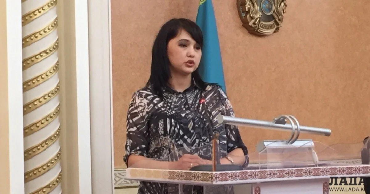 Индира Курман