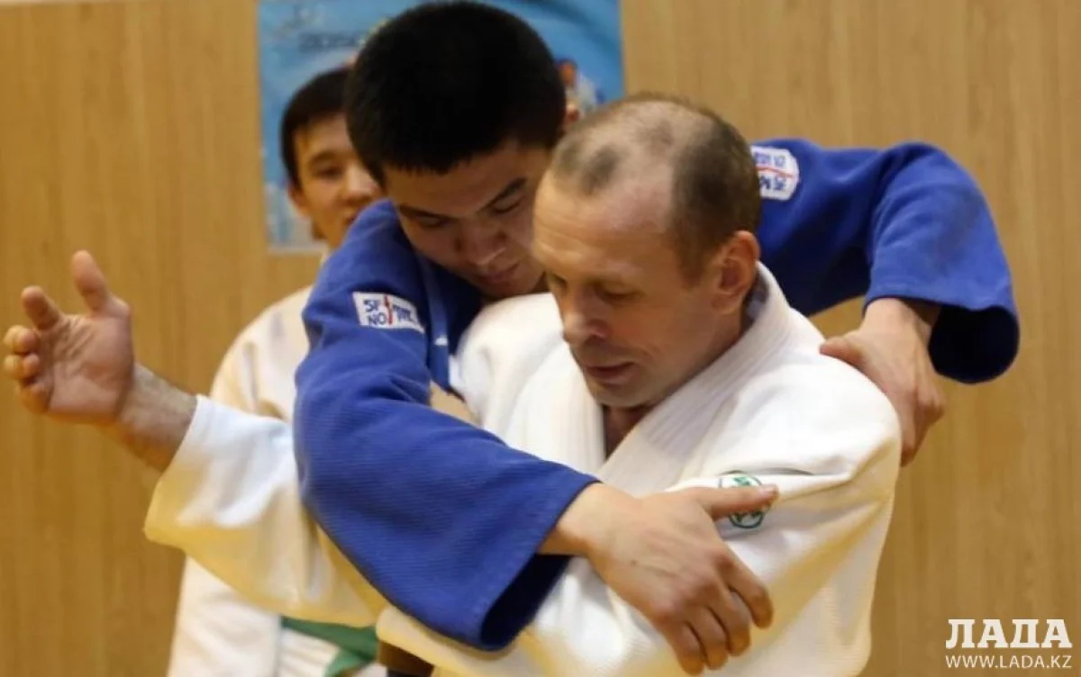 Тренировки мангистауских спортсменов перед чемпионатом. Фото предоставлено школой самбо