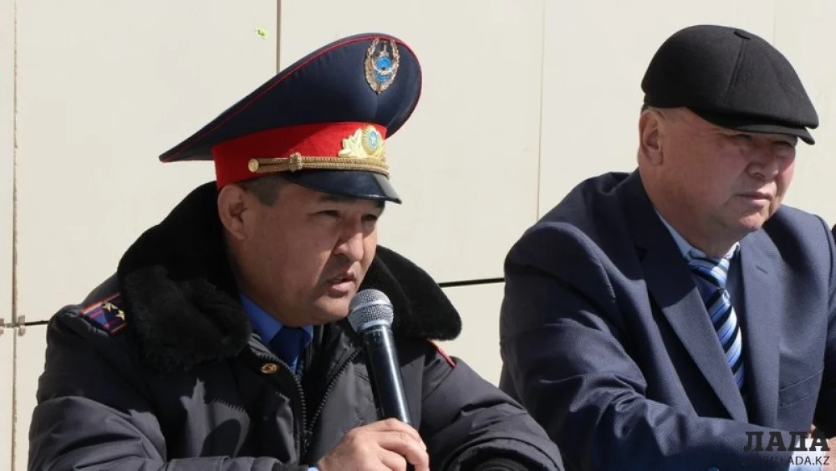 &quot;Приемная в Мунайлы&quot;. Фото Кадырбека Айдарулы||news_pic_more|<!--TBegin--><a href="https://img.lada.kz/2015-04/1428608597_img_7792.jpg" onclick="return hs.expand(this)" ><img align="left" src="https://img.lada.kz/2015-04/thumbs/1428608597_img_7792.jpg" alt='Мунайлинские полицейские провели акцию «Приемная на дороге»' title='Мунайлинские полицейские провели акцию «Приемная на дороге»'  /></a><!--TEnd--><br /><!--TBegin--><a href="https://img.lada.kz/2015-04/1428608653_img_7793.jpg" onclick="return hs.expand(this)" ><img align="left" src="https://img.lada.kz/2015-04/thumbs/1428608653_img_7793.jpg" alt='Мунайлинские полицейские провели акцию «Приемная на дороге»' title='Мунайлинские полицейские провели акцию «Приемная на дороге»'  /></a><!--TEnd--><br /><!--TBegin--><a href="https://img.lada.kz/2015-04/1428608618_img_7795.jpg" onclick="return hs.expand(this)" ><img align="left" src="https://img.lada.kz/2015-04/thumbs/1428608618_img_7795.jpg" alt='Мунайлинские полицейские провели акцию «Приемная на дороге»' title='Мунайлинские полицейские провели акцию «Приемная на дороге»'  /></a><!--TEnd--><br /><!--TBegin--><a href="https://img.lada.kz/2015-04/1428608670_img_7796.jpg" onclick="return hs.expand(this)" ><img align="left" src="https://img.lada.kz/2015-04/thumbs/1428608670_img_7796.jpg" alt='Мунайлинские полицейские провели акцию «Приемная на дороге»' title='Мунайлинские полицейские провели акцию «Приемная на дороге»'  /></a><!--TEnd--><br /><!--TBegin--><a href="https://img.lada.kz/2015-04/1428608650_img_7798.jpg" onclick="return hs.expand(this)" ><img align="left" src="https://img.lada.kz/2015-04/thumbs/1428608650_img_7798.jpg" alt='Мунайлинские полицейские провели акцию «Приемная на дороге»' title='Мунайлинские полицейские провели акцию «Приемная на дороге»'  /></a><!--TEnd--><br /><!--TBegin--><a href="https://img.lada.kz/2015-04/1428608600_img_7799.jpg" onclick="return hs.expand(this)" ><img align="left" src="https://img.lada.kz/2015-04/thumbs/1428608600_img_7799.jpg" alt='Мунайлинские полицейские провели акцию «Приемная на дороге»' title='Мунайлинские полицейские провели акцию «Приемная на дороге»'  /></a><!--TEnd--><br /><!--TBegin--><a href="https://img.lada.kz/2015-04/1428608658_img_7809.jpg" onclick="return hs.expand(this)" ><img align="left" src="https://img.lada.kz/2015-04/thumbs/1428608658_img_7809.jpg" alt='Мунайлинские полицейские провели акцию «Приемная на дороге»' title='Мунайлинские полицейские провели акцию «Приемная на дороге»'  /></a><!--TEnd--><br /><!--TBegin--><a href="https://img.lada.kz/2015-04/1428608675_img_7812.jpg" onclick="return hs.expand(this)" ><img align="left" src="https://img.lada.kz/2015-04/thumbs/1428608675_img_7812.jpg" alt='Мунайлинские полицейские провели акцию «Приемная на дороге»' title='Мунайлинские полицейские провели акцию «Приемная на дороге»'  /></a><!--TEnd--><br /><!--TBegin--><a href="https://img.lada.kz/2015-04/1428608674_img_7822.jpg" onclick="return hs.expand(this)" ><img align="left" src="https://img.lada.kz/2015-04/thumbs/1428608674_img_7822.jpg" alt='Мунайлинские полицейские провели акцию «Приемная на дороге»' title='Мунайлинские полицейские провели акцию «Приемная на дороге»'  /></a><!--TEnd--><br /><!--TBegin--><a href="https://img.lada.kz/2015-04/1428608611_img_7823-1.jpg" onclick="return hs.expand(this)" ><img align="left" src="https://img.lada.kz/2015-04/thumbs/1428608611_img_7823-1.jpg" alt='Мунайлинские полицейские провели акцию «Приемная на дороге»' title='Мунайлинские полицейские провели акцию «Приемная на дороге»'  /></a><!--TEnd--><br /><!--TBegin--><a href="https://img.lada.kz/2015-04/1428608655_img_7825.jpg" onclick="return hs.expand(this)" ><img align="left" src="https://img.lada.kz/2015-04/thumbs/1428608655_img_7825.jpg" alt='Мунайлинские полицейские провели акцию «Приемная на дороге»' title='Мунайлинские полицейские провели акцию «Приемная на дороге»'  /></a><!--TEnd--><br /><!--TBegin--><a href="https://img.lada.kz/2015-04/1428608683_img_7826.jpg" onclick="return hs.expand(this)" ><img align="left" src="https://img.lada.kz/2015-04/thumbs/1428608683_img_7826.jpg" alt='Мунайлинские полицейские провели акцию «Приемная на дороге»' title='Мунайлинские полицейские провели акцию «Приемная на дороге»'  /></a><!--TEnd--><br /><!--TBegin--><a href="https://img.lada.kz/2015-04/1428608637_img_7827.jpg" onclick="return hs.expand(this)" ><img align="left" src="https://img.lada.kz/2015-04/thumbs/1428608637_img_7827.jpg" alt='Мунайлинские полицейские провели акцию «Приемная на дороге»' title='Мунайлинские полицейские провели акцию «Приемная на дороге»'  /></a><!--TEnd--><br /><!--TBegin--><a href="https://img.lada.kz/2015-04/1428608632_img_7828.jpg" onclick="return hs.expand(this)" ><img align="left" src="https://img.lada.kz/2015-04/thumbs/1428608632_img_7828.jpg" alt='Мунайлинские полицейские провели акцию «Приемная на дороге»' title='Мунайлинские полицейские провели акцию «Приемная на дороге»'  /></a><!--TEnd--><br /><!--TBegin--><a href="https://img.lada.kz/2015-04/1428608688_img_7830.jpg" onclick="return hs.expand(this)" ><img align="left" src="https://img.lada.kz/2015-04/thumbs/1428608688_img_7830.jpg" alt='Мунайлинские полицейские провели акцию «Приемная на дороге»' title='Мунайлинские полицейские провели акцию «Приемная на дороге»'  /></a><!--TEnd--><br /><!--TBegin--><a href="https://img.lada.kz/2015-04/1428608611_img_7831.jpg" onclick="return hs.expand(this)" ><img align="left" src="https://img.lada.kz/2015-04/thumbs/1428608611_img_7831.jpg" alt='Мунайлинские полицейские провели акцию «Приемная на дороге»' title='Мунайлинские полицейские провели акцию «Приемная на дороге»'  /></a><!--TEnd--><br /><!--TBegin--><a href="https://img.lada.kz/2015-04/1428608645_img_7832.jpg" onclick="return hs.expand(this)" ><img align="left" src="https://img.lada.kz/2015-04/thumbs/1428608645_img_7832.jpg" alt='Мунайлинские полицейские провели акцию «Приемная на дороге»' title='Мунайлинские полицейские провели акцию «Приемная на дороге»'  /></a><!--TEnd--><br /><!--TBegin--><a href="https://img.lada.kz/2015-04/1428608636_img_7833.jpg" onclick="return hs.expand(this)" ><img align="left" src="https://img.lada.kz/2015-04/thumbs/1428608636_img_7833.jpg" alt='Мунайлинские полицейские провели акцию «Приемная на дороге»' title='Мунайлинские полицейские провели акцию «Приемная на дороге»'  /></a><!--TEnd--><br /><!--TBegin--><a href="https://img.lada.kz/2015-04/1428608659_img_7838.jpg" onclick="return hs.expand(this)" ><img align="left" src="https://img.lada.kz/2015-04/thumbs/1428608659_img_7838.jpg" alt='Мунайлинские полицейские провели акцию «Приемная на дороге»' title='Мунайлинские полицейские провели акцию «Приемная на дороге»'  /></a><!--TEnd--><br /><!--TBegin--><a href="https://img.lada.kz/2015-04/1428608654_img_7844.jpg" onclick="return hs.expand(this)" ><img align="left" src="https://img.lada.kz/2015-04/thumbs/1428608654_img_7844.jpg" alt='Мунайлинские полицейские провели акцию «Приемная на дороге»' title='Мунайлинские полицейские провели акцию «Приемная на дороге»'  /></a><!--TEnd-->