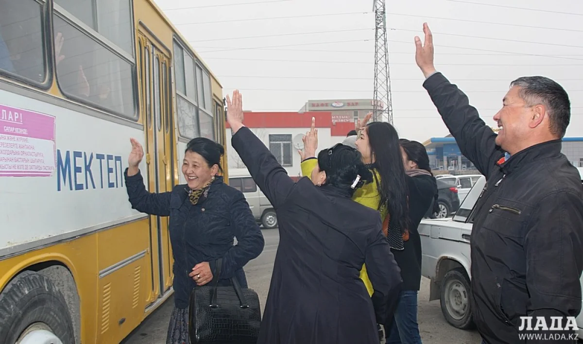 Родители и близкие прощаются с новобранцами||news_pic_more|<!--TBegin--><a href="https://img.lada.kz/2015-04/1428648890_dom-2394.jpg" onclick="return hs.expand(this)" ><img align="left" src="https://img.lada.kz/2015-04/thumbs/1428648890_dom-2394.jpg" alt='Пятьдесят новобранцев из Актау отправились защищать государственную границу Казахстана' title='Пятьдесят новобранцев из Актау отправились защищать государственную границу Казахстана'  /></a><!--TEnd--><br /><!--TBegin--><a href="https://img.lada.kz/2015-04/1428648879_dom-2401.jpg" onclick="return hs.expand(this)" ><img align="left" src="https://img.lada.kz/2015-04/thumbs/1428648879_dom-2401.jpg" alt='Пятьдесят новобранцев из Актау отправились защищать государственную границу Казахстана' title='Пятьдесят новобранцев из Актау отправились защищать государственную границу Казахстана'  /></a><!--TEnd--><br /><!--TBegin--><a href="https://img.lada.kz/2015-04/1428648880_dom-2405.jpg" onclick="return hs.expand(this)" ><img align="left" src="https://img.lada.kz/2015-04/thumbs/1428648880_dom-2405.jpg" alt='Пятьдесят новобранцев из Актау отправились защищать государственную границу Казахстана' title='Пятьдесят новобранцев из Актау отправились защищать государственную границу Казахстана'  /></a><!--TEnd--><br /><!--TBegin--><a href="https://img.lada.kz/2015-04/1428648888_dom-2406.jpg" onclick="return hs.expand(this)" ><img align="left" src="https://img.lada.kz/2015-04/thumbs/1428648888_dom-2406.jpg" alt='Пятьдесят новобранцев из Актау отправились защищать государственную границу Казахстана' title='Пятьдесят новобранцев из Актау отправились защищать государственную границу Казахстана'  /></a><!--TEnd--><br /><!--TBegin--><a href="https://img.lada.kz/2015-04/1428648938_dom-2412.jpg" onclick="return hs.expand(this)" ><img align="left" src="https://img.lada.kz/2015-04/thumbs/1428648938_dom-2412.jpg" alt='Пятьдесят новобранцев из Актау отправились защищать государственную границу Казахстана' title='Пятьдесят новобранцев из Актау отправились защищать государственную границу Казахстана'  /></a><!--TEnd--><br /><!--TBegin--><a href="https://img.lada.kz/2015-04/1428648904_dom-2418.jpg" onclick="return hs.expand(this)" ><img align="left" src="https://img.lada.kz/2015-04/thumbs/1428648904_dom-2418.jpg" alt='Пятьдесят новобранцев из Актау отправились защищать государственную границу Казахстана' title='Пятьдесят новобранцев из Актау отправились защищать государственную границу Казахстана'  /></a><!--TEnd--><br /><!--TBegin--><a href="https://img.lada.kz/2015-04/1428648901_dom-2419.jpg" onclick="return hs.expand(this)" ><img align="left" src="https://img.lada.kz/2015-04/thumbs/1428648901_dom-2419.jpg" alt='Пятьдесят новобранцев из Актау отправились защищать государственную границу Казахстана' title='Пятьдесят новобранцев из Актау отправились защищать государственную границу Казахстана'  /></a><!--TEnd--><br /><!--TBegin--><a href="https://img.lada.kz/2015-04/1428648936_dom-2423.jpg" onclick="return hs.expand(this)" ><img align="left" src="https://img.lada.kz/2015-04/thumbs/1428648936_dom-2423.jpg" alt='Пятьдесят новобранцев из Актау отправились защищать государственную границу Казахстана' title='Пятьдесят новобранцев из Актау отправились защищать государственную границу Казахстана'  /></a><!--TEnd--><br /><!--TBegin--><a href="https://img.lada.kz/2015-04/1428648974_dom-2426.jpg" onclick="return hs.expand(this)" ><img align="left" src="https://img.lada.kz/2015-04/thumbs/1428648974_dom-2426.jpg" alt='Пятьдесят новобранцев из Актау отправились защищать государственную границу Казахстана' title='Пятьдесят новобранцев из Актау отправились защищать государственную границу Казахстана'  /></a><!--TEnd-->