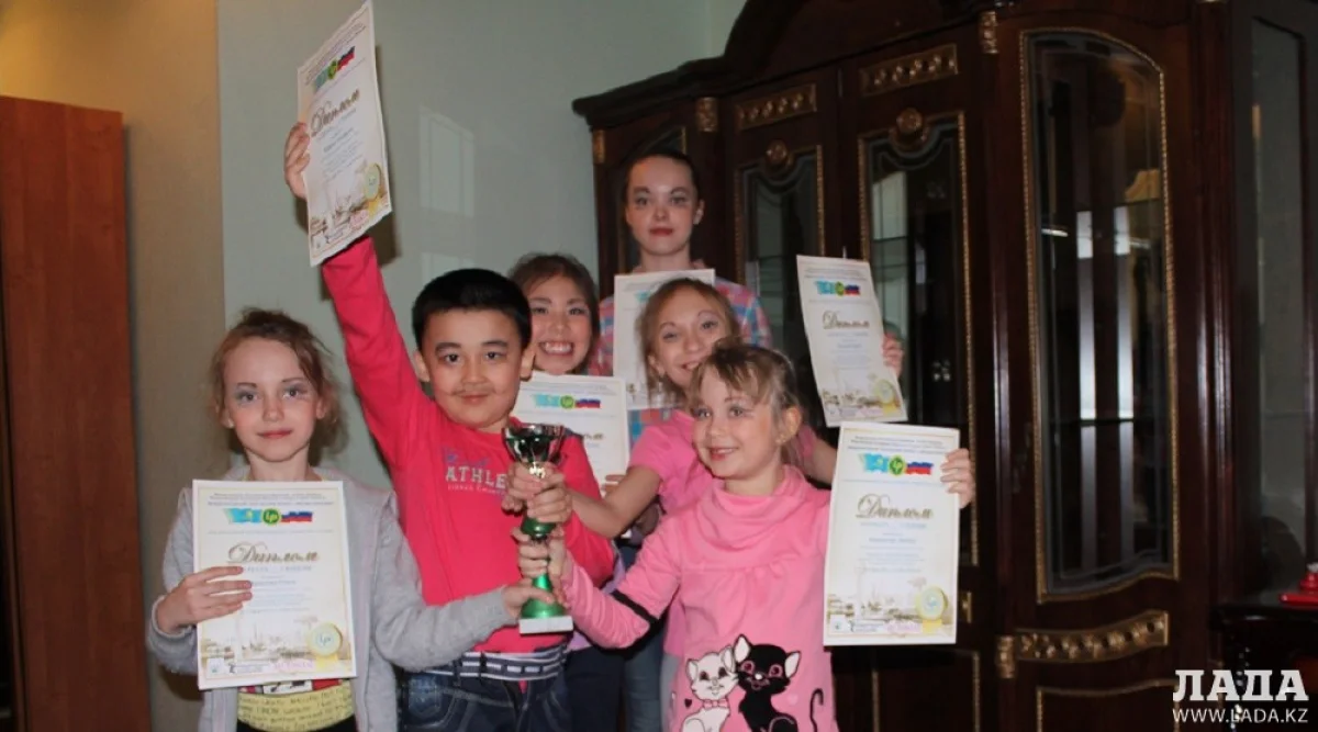 Воспитанники балетной студии &quot;Щелкунчик&quot;||news_pic_more|<!--TBegin--><a href="https://img.lada.kz/2015-04/1428988961_img_1091.jpg" onclick="return hs.expand(this)" ><img align="left" src="https://img.lada.kz/2015-04/thumbs/1428988961_img_1091.jpg" alt='Воспитанники детской балетной студии «Щелкунчик» из Актау заняли первое место на республиканском конкурсе' title='Воспитанники детской балетной студии «Щелкунчик» из Актау заняли первое место на республиканском конкурсе'  /></a><!--TEnd--><br /><!--TBegin--><a href="https://img.lada.kz/2015-04/1428988928_img_1165.jpg" onclick="return hs.expand(this)" ><img align="left" src="https://img.lada.kz/2015-04/thumbs/1428988928_img_1165.jpg" alt='Воспитанники детской балетной студии «Щелкунчик» из Актау заняли первое место на республиканском конкурсе' title='Воспитанники детской балетной студии «Щелкунчик» из Актау заняли первое место на республиканском конкурсе'  /></a><!--TEnd--><br /><!--TBegin--><a href="https://img.lada.kz/2015-04/1428988953_img_1194.jpg" onclick="return hs.expand(this)" ><img align="left" src="https://img.lada.kz/2015-04/thumbs/1428988953_img_1194.jpg" alt='Воспитанники детской балетной студии «Щелкунчик» из Актау заняли первое место на республиканском конкурсе' title='Воспитанники детской балетной студии «Щелкунчик» из Актау заняли первое место на республиканском конкурсе'  /></a><!--TEnd-->