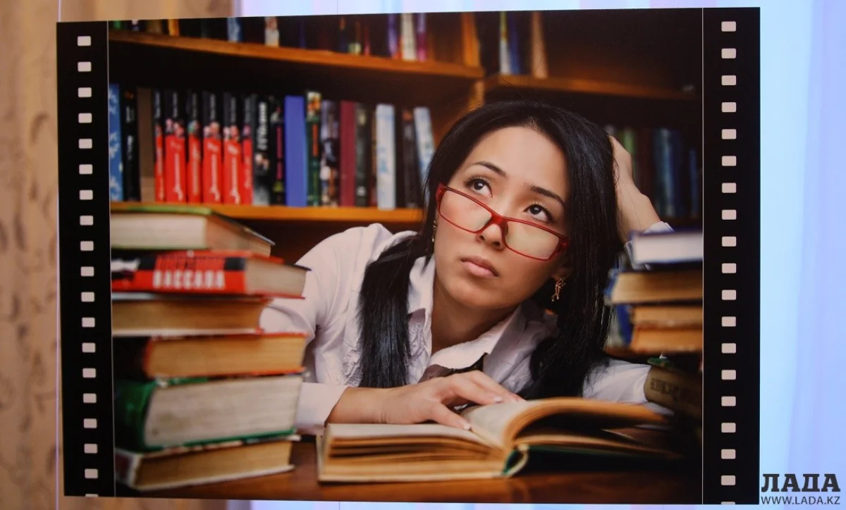 Дина Ахметжан