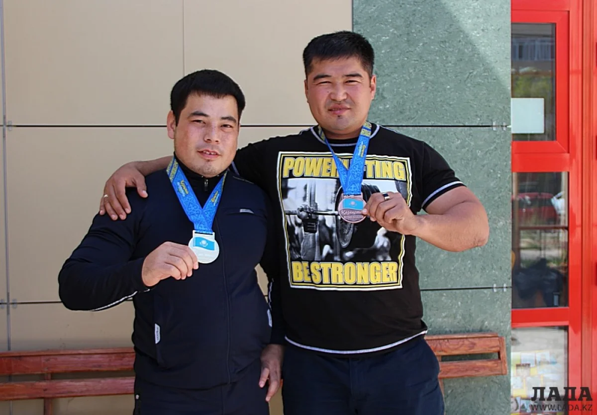 Кайрат Ургешбаев и Талгат Тленбаев. Фото автора