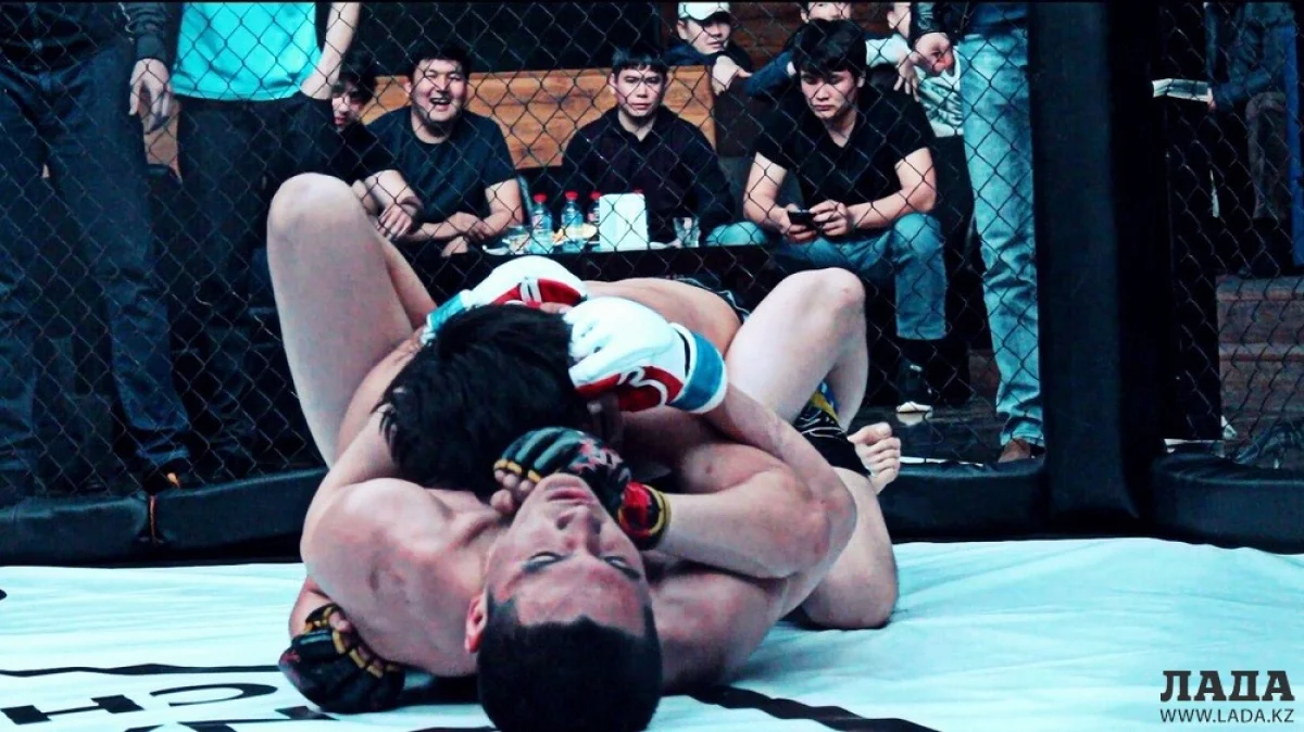 Бой в разгаре. Фото Александра Григорянца||news_pic_more|<!--TBegin--><a href="https://img.lada.kz/2015-04/1430220321_2.jpg" onclick="return hs.expand(this)" ><img align="left" src="https://img.lada.kz/2015-04/thumbs/1430220321_2.jpg" alt='В Актау прошел чемпионат города по профессиональному панкратиону' title='В Актау прошел чемпионат города по профессиональному панкратиону'  /></a><!--TEnd--><br /><!--TBegin--><a href="https://img.lada.kz/2015-04/1430220290_3.jpg" onclick="return hs.expand(this)" ><img align="left" src="https://img.lada.kz/2015-04/thumbs/1430220290_3.jpg" alt='В Актау прошел чемпионат города по профессиональному панкратиону' title='В Актау прошел чемпионат города по профессиональному панкратиону'  /></a><!--TEnd--><br /><!--TBegin--><a href="https://img.lada.kz/2015-04/1430220242_4.jpg" onclick="return hs.expand(this)" ><img align="left" src="https://img.lada.kz/2015-04/thumbs/1430220242_4.jpg" alt='В Актау прошел чемпионат города по профессиональному панкратиону' title='В Актау прошел чемпионат города по профессиональному панкратиону'  /></a><!--TEnd--><br /><!--TBegin--><a href="https://img.lada.kz/2015-04/1430220264_5.jpg" onclick="return hs.expand(this)" ><img align="left" src="https://img.lada.kz/2015-04/thumbs/1430220264_5.jpg" alt='В Актау прошел чемпионат города по профессиональному панкратиону' title='В Актау прошел чемпионат города по профессиональному панкратиону'  /></a><!--TEnd--><br /><!--TBegin--><a href="https://img.lada.kz/2015-04/1430220275_6.jpg" onclick="return hs.expand(this)" ><img align="left" src="https://img.lada.kz/2015-04/thumbs/1430220275_6.jpg" alt='В Актау прошел чемпионат города по профессиональному панкратиону' title='В Актау прошел чемпионат города по профессиональному панкратиону'  /></a><!--TEnd--><br /><!--TBegin--><a href="https://img.lada.kz/2015-04/1430220301_7.jpg" onclick="return hs.expand(this)" ><img align="left" src="https://img.lada.kz/2015-04/thumbs/1430220301_7.jpg" alt='В Актау прошел чемпионат города по профессиональному панкратиону' title='В Актау прошел чемпионат города по профессиональному панкратиону'  /></a><!--TEnd--><br /><!--TBegin--><a href="https://img.lada.kz/2015-04/1430220278_9.jpg" onclick="return hs.expand(this)" ><img align="left" src="https://img.lada.kz/2015-04/thumbs/1430220278_9.jpg" alt='В Актау прошел чемпионат города по профессиональному панкратиону' title='В Актау прошел чемпионат города по профессиональному панкратиону'  /></a><!--TEnd--><br /><!--TBegin--><a href="https://img.lada.kz/2015-04/1430220298_10.jpg" onclick="return hs.expand(this)" ><img align="left" src="https://img.lada.kz/2015-04/thumbs/1430220298_10.jpg" alt='В Актау прошел чемпионат города по профессиональному панкратиону' title='В Актау прошел чемпионат города по профессиональному панкратиону'  /></a><!--TEnd--><br /><!--TBegin--><a href="https://img.lada.kz/2015-04/1430220298_11.jpg" onclick="return hs.expand(this)" ><img align="left" src="https://img.lada.kz/2015-04/thumbs/1430220298_11.jpg" alt='В Актау прошел чемпионат города по профессиональному панкратиону' title='В Актау прошел чемпионат города по профессиональному панкратиону'  /></a><!--TEnd--><br /><!--TBegin--><a href="https://img.lada.kz/2015-04/1430220350_12.jpg" onclick="return hs.expand(this)" ><img align="left" src="https://img.lada.kz/2015-04/thumbs/1430220350_12.jpg" alt='В Актау прошел чемпионат города по профессиональному панкратиону' title='В Актау прошел чемпионат города по профессиональному панкратиону'  /></a><!--TEnd--><br /><!--TBegin--><a href="https://img.lada.kz/2015-04/1430220360_13.jpg" onclick="return hs.expand(this)" ><img align="left" src="https://img.lada.kz/2015-04/thumbs/1430220360_13.jpg" alt='В Актау прошел чемпионат города по профессиональному панкратиону' title='В Актау прошел чемпионат города по профессиональному панкратиону'  /></a><!--TEnd--><br /><!--TBegin--><a href="https://img.lada.kz/2015-04/1430220324_14.jpg" onclick="return hs.expand(this)" ><img align="left" src="https://img.lada.kz/2015-04/thumbs/1430220324_14.jpg" alt='В Актау прошел чемпионат города по профессиональному панкратиону' title='В Актау прошел чемпионат города по профессиональному панкратиону'  /></a><!--TEnd--><br /><!--TBegin--><a href="https://img.lada.kz/2015-04/1430220377_15.jpg" onclick="return hs.expand(this)" ><img align="left" src="https://img.lada.kz/2015-04/thumbs/1430220377_15.jpg" alt='В Актау прошел чемпионат города по профессиональному панкратиону' title='В Актау прошел чемпионат города по профессиональному панкратиону'  /></a><!--TEnd--><br /><!--TBegin--><a href="https://img.lada.kz/2015-04/1430220350_16.jpg" onclick="return hs.expand(this)" ><img align="left" src="https://img.lada.kz/2015-04/thumbs/1430220350_16.jpg" alt='В Актау прошел чемпионат города по профессиональному панкратиону' title='В Актау прошел чемпионат города по профессиональному панкратиону'  /></a><!--TEnd--><br /><!--TBegin--><a href="https://img.lada.kz/2015-04/1430220321_17.jpg" onclick="return hs.expand(this)" ><img align="left" src="https://img.lada.kz/2015-04/thumbs/1430220321_17.jpg" alt='В Актау прошел чемпионат города по профессиональному панкратиону' title='В Актау прошел чемпионат города по профессиональному панкратиону'  /></a><!--TEnd-->