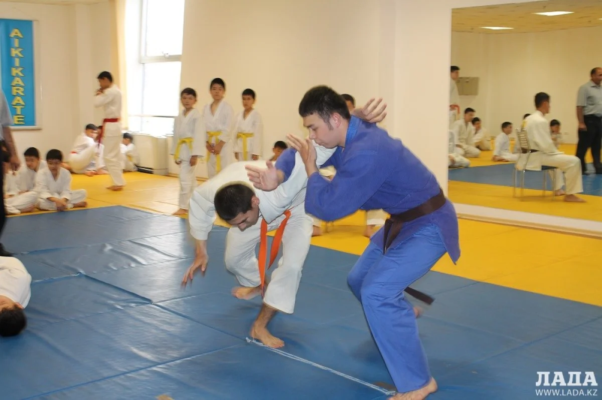 Соревнования среди старших юношей. Фото автора||news_pic_more|<!--TBegin--><a href="https://img.lada.kz/2015-05/1430915447_1.jpg" onclick="return hs.expand(this)" ><img align="left" src="https://img.lada.kz/2015-05/thumbs/1430915447_1.jpg" alt='Более пятидесяти спортсменов стали участниками областного турнира по айки каратэ' title='Более пятидесяти спортсменов стали участниками областного турнира по айки каратэ'  /></a><!--TEnd--><br /><!--TBegin--><a href="https://img.lada.kz/2015-05/1430915430_2.jpg" onclick="return hs.expand(this)" ><img align="left" src="https://img.lada.kz/2015-05/thumbs/1430915430_2.jpg" alt='Более пятидесяти спортсменов стали участниками областного турнира по айки каратэ' title='Более пятидесяти спортсменов стали участниками областного турнира по айки каратэ'  /></a><!--TEnd--><br /><!--TBegin--><a href="https://img.lada.kz/2015-05/1430915459_3.jpg" onclick="return hs.expand(this)" ><img align="left" src="https://img.lada.kz/2015-05/thumbs/1430915459_3.jpg" alt='Более пятидесяти спортсменов стали участниками областного турнира по айки каратэ' title='Более пятидесяти спортсменов стали участниками областного турнира по айки каратэ'  /></a><!--TEnd--><br /><!--TBegin--><a href="https://img.lada.kz/2015-05/1430915451_4.jpg" onclick="return hs.expand(this)" ><img align="left" src="https://img.lada.kz/2015-05/thumbs/1430915451_4.jpg" alt='Более пятидесяти спортсменов стали участниками областного турнира по айки каратэ' title='Более пятидесяти спортсменов стали участниками областного турнира по айки каратэ'  /></a><!--TEnd--><br /><!--TBegin--><a href="https://img.lada.kz/2015-05/1430915411_5.jpg" onclick="return hs.expand(this)" ><img align="left" src="https://img.lada.kz/2015-05/thumbs/1430915411_5.jpg" alt='Более пятидесяти спортсменов стали участниками областного турнира по айки каратэ' title='Более пятидесяти спортсменов стали участниками областного турнира по айки каратэ'  /></a><!--TEnd--><br /><!--TBegin--><a href="https://img.lada.kz/2015-05/1430915380_6.jpg" onclick="return hs.expand(this)" ><img align="left" src="https://img.lada.kz/2015-05/thumbs/1430915380_6.jpg" alt='Более пятидесяти спортсменов стали участниками областного турнира по айки каратэ' title='Более пятидесяти спортсменов стали участниками областного турнира по айки каратэ'  /></a><!--TEnd--><br /><!--TBegin--><a href="https://img.lada.kz/2015-05/1430915402_7.jpg" onclick="return hs.expand(this)" ><img align="left" src="https://img.lada.kz/2015-05/thumbs/1430915402_7.jpg" alt='Более пятидесяти спортсменов стали участниками областного турнира по айки каратэ' title='Более пятидесяти спортсменов стали участниками областного турнира по айки каратэ'  /></a><!--TEnd--><br /><!--TBegin--><a href="https://img.lada.kz/2015-05/1430915480_8.jpg" onclick="return hs.expand(this)" ><img align="left" src="https://img.lada.kz/2015-05/thumbs/1430915480_8.jpg" alt='Более пятидесяти спортсменов стали участниками областного турнира по айки каратэ' title='Более пятидесяти спортсменов стали участниками областного турнира по айки каратэ'  /></a><!--TEnd--><br /><!--TBegin--><a href="https://img.lada.kz/2015-05/1430915414_9.jpg" onclick="return hs.expand(this)" ><img align="left" src="https://img.lada.kz/2015-05/thumbs/1430915414_9.jpg" alt='Более пятидесяти спортсменов стали участниками областного турнира по айки каратэ' title='Более пятидесяти спортсменов стали участниками областного турнира по айки каратэ'  /></a><!--TEnd--><br /><!--TBegin--><a href="https://img.lada.kz/2015-05/1430915517_10.jpg" onclick="return hs.expand(this)" ><img align="left" src="https://img.lada.kz/2015-05/thumbs/1430915517_10.jpg" alt='Более пятидесяти спортсменов стали участниками областного турнира по айки каратэ' title='Более пятидесяти спортсменов стали участниками областного турнира по айки каратэ'  /></a><!--TEnd--><br /><!--TBegin--><a href="https://img.lada.kz/2015-05/1430915519_11.jpg" onclick="return hs.expand(this)" ><img align="left" src="https://img.lada.kz/2015-05/thumbs/1430915519_11.jpg" alt='Более пятидесяти спортсменов стали участниками областного турнира по айки каратэ' title='Более пятидесяти спортсменов стали участниками областного турнира по айки каратэ'  /></a><!--TEnd--><br /><!--TBegin--><a href="https://img.lada.kz/2015-05/1430915451_11a.jpg" onclick="return hs.expand(this)" ><img align="left" src="https://img.lada.kz/2015-05/thumbs/1430915451_11a.jpg" alt='Более пятидесяти спортсменов стали участниками областного турнира по айки каратэ' title='Более пятидесяти спортсменов стали участниками областного турнира по айки каратэ'  /></a><!--TEnd--><br /><!--TBegin--><a href="https://img.lada.kz/2015-05/1430915446_12.jpg" onclick="return hs.expand(this)" ><img align="left" src="https://img.lada.kz/2015-05/thumbs/1430915446_12.jpg" alt='Более пятидесяти спортсменов стали участниками областного турнира по айки каратэ' title='Более пятидесяти спортсменов стали участниками областного турнира по айки каратэ'  /></a><!--TEnd--><br /><!--TBegin--><a href="https://img.lada.kz/2015-05/1430915440_13.jpg" onclick="return hs.expand(this)" ><img align="left" src="https://img.lada.kz/2015-05/thumbs/1430915440_13.jpg" alt='Более пятидесяти спортсменов стали участниками областного турнира по айки каратэ' title='Более пятидесяти спортсменов стали участниками областного турнира по айки каратэ'  /></a><!--TEnd--><br /><!--TBegin--><a href="https://img.lada.kz/2015-05/1430915499_14.jpg" onclick="return hs.expand(this)" ><img align="left" src="https://img.lada.kz/2015-05/thumbs/1430915499_14.jpg" alt='Более пятидесяти спортсменов стали участниками областного турнира по айки каратэ' title='Более пятидесяти спортсменов стали участниками областного турнира по айки каратэ'  /></a><!--TEnd--><br /><!--TBegin--><a href="https://img.lada.kz/2015-05/1430915445_15.jpg" onclick="return hs.expand(this)" ><img align="left" src="https://img.lada.kz/2015-05/thumbs/1430915445_15.jpg" alt='Более пятидесяти спортсменов стали участниками областного турнира по айки каратэ' title='Более пятидесяти спортсменов стали участниками областного турнира по айки каратэ'  /></a><!--TEnd--><br /><!--TBegin--><a href="https://img.lada.kz/2015-05/1430915492_16.jpg" onclick="return hs.expand(this)" ><img align="left" src="https://img.lada.kz/2015-05/thumbs/1430915492_16.jpg" alt='Более пятидесяти спортсменов стали участниками областного турнира по айки каратэ' title='Более пятидесяти спортсменов стали участниками областного турнира по айки каратэ'  /></a><!--TEnd--><br /><!--TBegin--><a href="https://img.lada.kz/2015-05/1430915567_17.jpg" onclick="return hs.expand(this)" ><img align="left" src="https://img.lada.kz/2015-05/thumbs/1430915567_17.jpg" alt='Более пятидесяти спортсменов стали участниками областного турнира по айки каратэ' title='Более пятидесяти спортсменов стали участниками областного турнира по айки каратэ'  /></a><!--TEnd--><br /><!--TBegin--><a href="https://img.lada.kz/2015-05/1430915550_18.jpg" onclick="return hs.expand(this)" ><img align="left" src="https://img.lada.kz/2015-05/thumbs/1430915550_18.jpg" alt='Более пятидесяти спортсменов стали участниками областного турнира по айки каратэ' title='Более пятидесяти спортсменов стали участниками областного турнира по айки каратэ'  /></a><!--TEnd-->