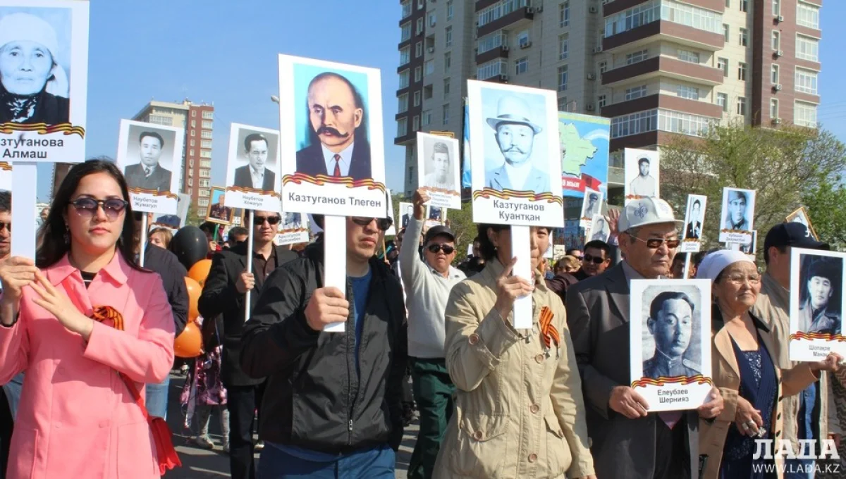 Акция «Бессмертный полк»||news_pic_more|<!--TBegin--><a href="https://img.lada.kz/2015-05/1431160479_1112.jpg" onclick="return hs.expand(this)" ><img align="left" src="https://img.lada.kz/2015-05/thumbs/1431160479_1112.jpg" alt='Более двух тысяч жителей Актау приняли участие в акции «Бессмертный полк»' title='Более двух тысяч жителей Актау приняли участие в акции «Бессмертный полк»'  /></a><!--TEnd--><br /><!--TBegin--><a href="https://img.lada.kz/2015-05/1431160411_1113.jpg" onclick="return hs.expand(this)" ><img align="left" src="https://img.lada.kz/2015-05/thumbs/1431160411_1113.jpg" alt='Более двух тысяч жителей Актау приняли участие в акции «Бессмертный полк»' title='Более двух тысяч жителей Актау приняли участие в акции «Бессмертный полк»'  /></a><!--TEnd--><br /><!--TBegin--><a href="https://img.lada.kz/2015-05/1431160425_1114.jpg" onclick="return hs.expand(this)" ><img align="left" src="https://img.lada.kz/2015-05/thumbs/1431160425_1114.jpg" alt='Более двух тысяч жителей Актау приняли участие в акции «Бессмертный полк»' title='Более двух тысяч жителей Актау приняли участие в акции «Бессмертный полк»'  /></a><!--TEnd--><br /><!--TBegin--><a href="https://img.lada.kz/2015-05/1431160491_1115.jpg" onclick="return hs.expand(this)" ><img align="left" src="https://img.lada.kz/2015-05/thumbs/1431160491_1115.jpg" alt='Более двух тысяч жителей Актау приняли участие в акции «Бессмертный полк»' title='Более двух тысяч жителей Актау приняли участие в акции «Бессмертный полк»'  /></a><!--TEnd--><br /><!--TBegin--><a href="https://img.lada.kz/2015-05/1431160498_1116.jpg" onclick="return hs.expand(this)" ><img align="left" src="https://img.lada.kz/2015-05/thumbs/1431160498_1116.jpg" alt='Более двух тысяч жителей Актау приняли участие в акции «Бессмертный полк»' title='Более двух тысяч жителей Актау приняли участие в акции «Бессмертный полк»'  /></a><!--TEnd--><br /><!--TBegin--><a href="https://img.lada.kz/2015-05/1431160462_1117.jpg" onclick="return hs.expand(this)" ><img align="left" src="https://img.lada.kz/2015-05/thumbs/1431160462_1117.jpg" alt='Более двух тысяч жителей Актау приняли участие в акции «Бессмертный полк»' title='Более двух тысяч жителей Актау приняли участие в акции «Бессмертный полк»'  /></a><!--TEnd--><br /><!--TBegin--><a href="https://img.lada.kz/2015-05/1431160483_1118.jpg" onclick="return hs.expand(this)" ><img align="left" src="https://img.lada.kz/2015-05/thumbs/1431160483_1118.jpg" alt='Более двух тысяч жителей Актау приняли участие в акции «Бессмертный полк»' title='Более двух тысяч жителей Актау приняли участие в акции «Бессмертный полк»'  /></a><!--TEnd--><br /><!--TBegin--><a href="https://img.lada.kz/2015-05/1431160424_1119.jpg" onclick="return hs.expand(this)" ><img align="left" src="https://img.lada.kz/2015-05/thumbs/1431160424_1119.jpg" alt='Более двух тысяч жителей Актау приняли участие в акции «Бессмертный полк»' title='Более двух тысяч жителей Актау приняли участие в акции «Бессмертный полк»'  /></a><!--TEnd--><br /><!--TBegin--><a href="https://img.lada.kz/2015-05/1431160452_1120.jpg" onclick="return hs.expand(this)" ><img align="left" src="https://img.lada.kz/2015-05/thumbs/1431160452_1120.jpg" alt='Более двух тысяч жителей Актау приняли участие в акции «Бессмертный полк»' title='Более двух тысяч жителей Актау приняли участие в акции «Бессмертный полк»'  /></a><!--TEnd--><br /><!--TBegin--><a href="https://img.lada.kz/2015-05/1431160442_1121.jpg" onclick="return hs.expand(this)" ><img align="left" src="https://img.lada.kz/2015-05/thumbs/1431160442_1121.jpg" alt='Более двух тысяч жителей Актау приняли участие в акции «Бессмертный полк»' title='Более двух тысяч жителей Актау приняли участие в акции «Бессмертный полк»'  /></a><!--TEnd-->