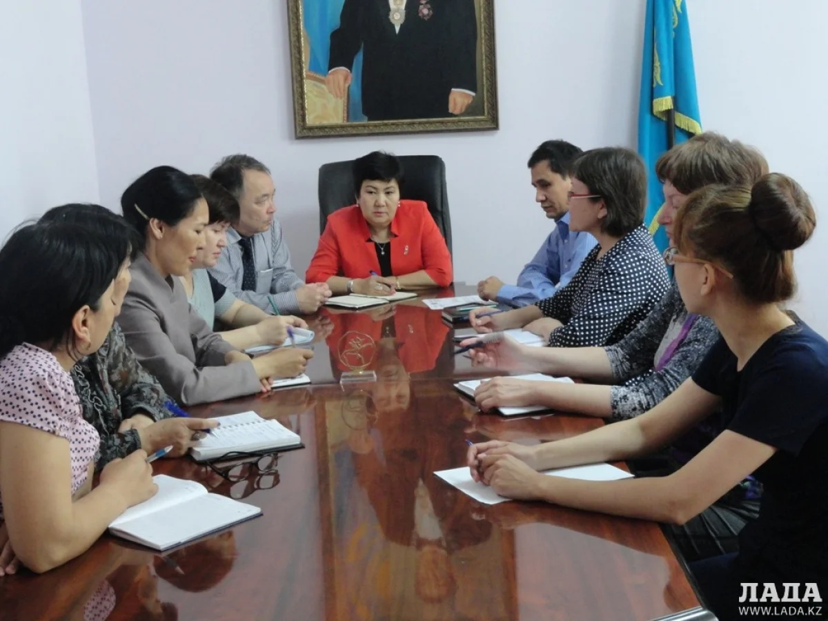 Совещание по жалобам в департаменте. Фото автора