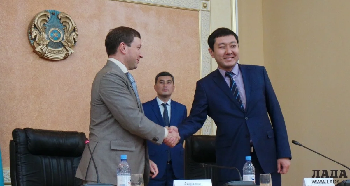 Подписание меморандума||news_pic_more|<!--TBegin--><a href="https://img.lada.kz/2015-06/1433161286_20150601_173505.jpg" onclick="return hs.expand(this)" ><img align="left" src="https://img.lada.kz/2015-06/thumbs/1433161286_20150601_173505.jpg" alt='В Актау подписано 13 меморандумов на 1,4 миллиарда тенге по закупке товаров у местных производителей' title='В Актау подписано 13 меморандумов на 1,4 миллиарда тенге по закупке товаров у местных производителей'  /></a><!--TEnd--><br /><!--TBegin--><a href="https://img.lada.kz/2015-06/1433161337_20150601_173928.jpg" onclick="return hs.expand(this)" ><img align="left" src="https://img.lada.kz/2015-06/thumbs/1433161337_20150601_173928.jpg" alt='В Актау подписано 13 меморандумов на 1,4 миллиарда тенге по закупке товаров у местных производителей' title='В Актау подписано 13 меморандумов на 1,4 миллиарда тенге по закупке товаров у местных производителей'  /></a><!--TEnd--><br /><!--TBegin--><a href="https://img.lada.kz/2015-06/1433161289_20150601_175719.jpg" onclick="return hs.expand(this)" ><img align="left" src="https://img.lada.kz/2015-06/thumbs/1433161289_20150601_175719.jpg" alt='В Актау подписано 13 меморандумов на 1,4 миллиарда тенге по закупке товаров у местных производителей' title='В Актау подписано 13 меморандумов на 1,4 миллиарда тенге по закупке товаров у местных производителей'  /></a><!--TEnd--><br /><!--TBegin--><a href="https://img.lada.kz/2015-06/1433161256_20150601_175811.jpg" onclick="return hs.expand(this)" ><img align="left" src="https://img.lada.kz/2015-06/thumbs/1433161256_20150601_175811.jpg" alt='В Актау подписано 13 меморандумов на 1,4 миллиарда тенге по закупке товаров у местных производителей' title='В Актау подписано 13 меморандумов на 1,4 миллиарда тенге по закупке товаров у местных производителей'  /></a><!--TEnd--><br /><!--TBegin--><a href="https://img.lada.kz/2015-06/1433161293_20150601_175838.jpg" onclick="return hs.expand(this)" ><img align="left" src="https://img.lada.kz/2015-06/thumbs/1433161293_20150601_175838.jpg" alt='В Актау подписано 13 меморандумов на 1,4 миллиарда тенге по закупке товаров у местных производителей' title='В Актау подписано 13 меморандумов на 1,4 миллиарда тенге по закупке товаров у местных производителей'  /></a><!--TEnd--><br /><!--TBegin--><a href="https://img.lada.kz/2015-06/1433161309_20150601_175858.jpg" onclick="return hs.expand(this)" ><img align="left" src="https://img.lada.kz/2015-06/thumbs/1433161309_20150601_175858.jpg" alt='В Актау подписано 13 меморандумов на 1,4 миллиарда тенге по закупке товаров у местных производителей' title='В Актау подписано 13 меморандумов на 1,4 миллиарда тенге по закупке товаров у местных производителей'  /></a><!--TEnd--><br /><!--TBegin--><a href="https://img.lada.kz/2015-06/1433161257_20150601_175956.jpg" onclick="return hs.expand(this)" ><img align="left" src="https://img.lada.kz/2015-06/thumbs/1433161257_20150601_175956.jpg" alt='В Актау подписано 13 меморандумов на 1,4 миллиарда тенге по закупке товаров у местных производителей' title='В Актау подписано 13 меморандумов на 1,4 миллиарда тенге по закупке товаров у местных производителей'  /></a><!--TEnd--><br /><!--TBegin--><a href="https://img.lada.kz/2015-06/1433161299_20150601_180109.jpg" onclick="return hs.expand(this)" ><img align="left" src="https://img.lada.kz/2015-06/thumbs/1433161299_20150601_180109.jpg" alt='В Актау подписано 13 меморандумов на 1,4 миллиарда тенге по закупке товаров у местных производителей' title='В Актау подписано 13 меморандумов на 1,4 миллиарда тенге по закупке товаров у местных производителей'  /></a><!--TEnd-->