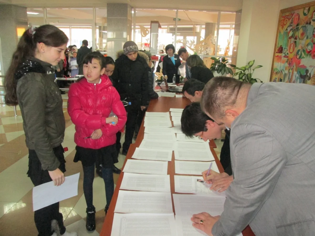 Прием документов в НИШ. фото предоставлено НИШ