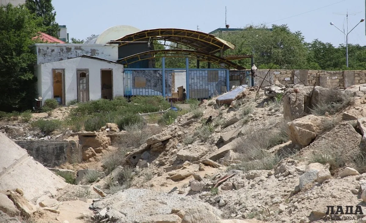 Бывший аквапарк||news_pic_more|<!--TBegin--><a href="https://img.lada.kz/2015-06/1434969479_4x4x0099.jpg" onclick="return hs.expand(this)" ><img align="left" src="https://img.lada.kz/2015-06/thumbs/1434969479_4x4x0099.jpg" alt='С «собакой на сене» сравнил Нурлыбай Аккулов владельцев аквапарка в Актау' title='С «собакой на сене» сравнил Нурлыбай Аккулов владельцев аквапарка в Актау'  /></a><!--TEnd--><br /><!--TBegin--><a href="https://img.lada.kz/2015-06/1434969480_4x4x0101.jpg" onclick="return hs.expand(this)" ><img align="left" src="https://img.lada.kz/2015-06/thumbs/1434969480_4x4x0101.jpg" alt='С «собакой на сене» сравнил Нурлыбай Аккулов владельцев аквапарка в Актау' title='С «собакой на сене» сравнил Нурлыбай Аккулов владельцев аквапарка в Актау'  /></a><!--TEnd--><br /><!--TBegin--><a href="https://img.lada.kz/2015-06/1434969491_4x4x0104.jpg" onclick="return hs.expand(this)" ><img align="left" src="https://img.lada.kz/2015-06/thumbs/1434969491_4x4x0104.jpg" alt='С «собакой на сене» сравнил Нурлыбай Аккулов владельцев аквапарка в Актау' title='С «собакой на сене» сравнил Нурлыбай Аккулов владельцев аквапарка в Актау'  /></a><!--TEnd--><br /><!--TBegin--><a href="https://img.lada.kz/2015-06/1434969535_4x4x0117.jpg" onclick="return hs.expand(this)" ><img align="left" src="https://img.lada.kz/2015-06/thumbs/1434969535_4x4x0117.jpg" alt='С «собакой на сене» сравнил Нурлыбай Аккулов владельцев аквапарка в Актау' title='С «собакой на сене» сравнил Нурлыбай Аккулов владельцев аквапарка в Актау'  /></a><!--TEnd-->