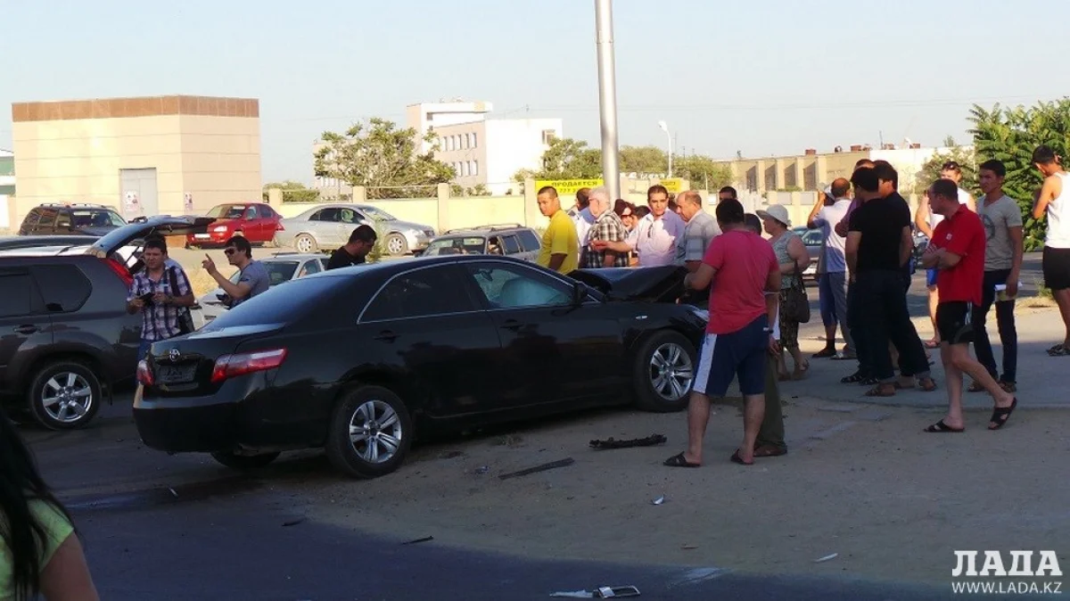 На месте аварии||news_pic_more|<!--TBegin--><a href="https://img.lada.kz/2015-06/1435163331_dom-2471.jpg" onclick="return hs.expand(this)" ><img align="left" src="https://img.lada.kz/2015-06/thumbs/1435163331_dom-2471.jpg" alt='В Актау на «Т-образном» перекрестке столкнулись два автомобиля' title='В Актау на «Т-образном» перекрестке столкнулись два автомобиля'  /></a><!--TEnd--><br /><!--TBegin--><a href="https://img.lada.kz/2015-06/1435163267_20150625_025330.jpg" onclick="return hs.expand(this)" ><img align="left" src="https://img.lada.kz/2015-06/thumbs/1435163267_20150625_025330.jpg" alt='В Актау на «Т-образном» перекрестке столкнулись два автомобиля' title='В Актау на «Т-образном» перекрестке столкнулись два автомобиля'  /></a><!--TEnd--><br /><!--TBegin--><a href="https://img.lada.kz/2015-06/1435163332_20150625_025337.jpg" onclick="return hs.expand(this)" ><img align="left" src="https://img.lada.kz/2015-06/thumbs/1435163332_20150625_025337.jpg" alt='В Актау на «Т-образном» перекрестке столкнулись два автомобиля' title='В Актау на «Т-образном» перекрестке столкнулись два автомобиля'  /></a><!--TEnd--><br /><!--TBegin--><a href="https://img.lada.kz/2015-06/1435163247_dom-2456.jpg" onclick="return hs.expand(this)" ><img align="left" src="https://img.lada.kz/2015-06/thumbs/1435163247_dom-2456.jpg" alt='В Актау на «Т-образном» перекрестке столкнулись два автомобиля' title='В Актау на «Т-образном» перекрестке столкнулись два автомобиля'  /></a><!--TEnd--><br /><!--TBegin--><a href="https://img.lada.kz/2015-06/1435163251_dom-2459.jpg" onclick="return hs.expand(this)" ><img align="left" src="https://img.lada.kz/2015-06/thumbs/1435163251_dom-2459.jpg" alt='В Актау на «Т-образном» перекрестке столкнулись два автомобиля' title='В Актау на «Т-образном» перекрестке столкнулись два автомобиля'  /></a><!--TEnd--><br /><!--TBegin--><a href="https://img.lada.kz/2015-06/1435163303_dom-2460.jpg" onclick="return hs.expand(this)" ><img align="left" src="https://img.lada.kz/2015-06/thumbs/1435163303_dom-2460.jpg" alt='В Актау на «Т-образном» перекрестке столкнулись два автомобиля' title='В Актау на «Т-образном» перекрестке столкнулись два автомобиля'  /></a><!--TEnd--><br /><!--TBegin--><a href="https://img.lada.kz/2015-06/1435163337_dom-2462.jpg" onclick="return hs.expand(this)" ><img align="left" src="https://img.lada.kz/2015-06/thumbs/1435163337_dom-2462.jpg" alt='В Актау на «Т-образном» перекрестке столкнулись два автомобиля' title='В Актау на «Т-образном» перекрестке столкнулись два автомобиля'  /></a><!--TEnd--><br /><!--TBegin--><a href="https://img.lada.kz/2015-06/1435163278_dom-2469.jpg" onclick="return hs.expand(this)" ><img align="left" src="https://img.lada.kz/2015-06/thumbs/1435163278_dom-2469.jpg" alt='В Актау на «Т-образном» перекрестке столкнулись два автомобиля' title='В Актау на «Т-образном» перекрестке столкнулись два автомобиля'  /></a><!--TEnd-->