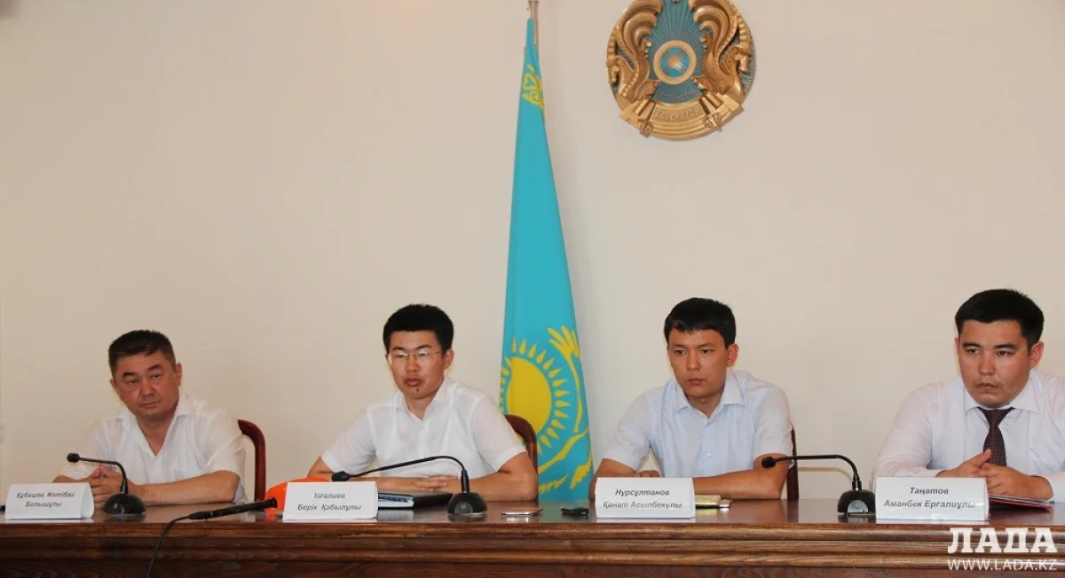 Участники пресс-конференции