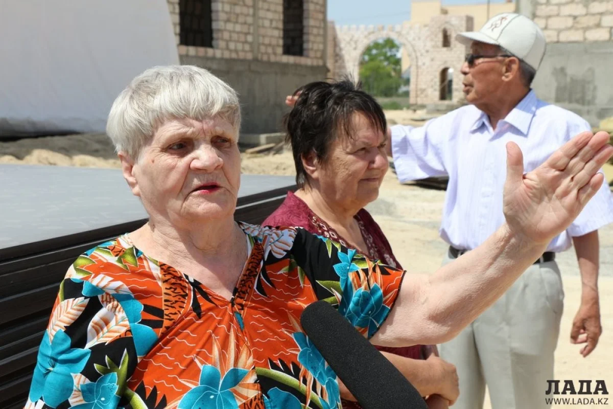 Жители дома престарелых против строительства на берегу||news_pic_more|<!--TBegin--><a href="https://img.lada.kz/2015-07/1436353622_img_7720.jpg" onclick="return hs.expand(this)" ><img align="left" src="https://img.lada.kz/2015-07/thumbs/1436353622_img_7720.jpg" alt='В Актау жители дома престарелых выступили против строительства пляжа «Маракеш»' title='В Актау жители дома престарелых выступили против строительства пляжа «Маракеш»'  /></a><!--TEnd--><br /><!--TBegin--><a href="https://img.lada.kz/2015-07/1436353614_img_7770.jpg" onclick="return hs.expand(this)" ><img align="left" src="https://img.lada.kz/2015-07/thumbs/1436353614_img_7770.jpg" alt='В Актау жители дома престарелых выступили против строительства пляжа «Маракеш»' title='В Актау жители дома престарелых выступили против строительства пляжа «Маракеш»'  /></a><!--TEnd--><br /><!--TBegin--><a href="https://img.lada.kz/2015-07/1436353569_img_7772.jpg" onclick="return hs.expand(this)" ><img align="left" src="https://img.lada.kz/2015-07/thumbs/1436353569_img_7772.jpg" alt='В Актау жители дома престарелых выступили против строительства пляжа «Маракеш»' title='В Актау жители дома престарелых выступили против строительства пляжа «Маракеш»'  /></a><!--TEnd-->