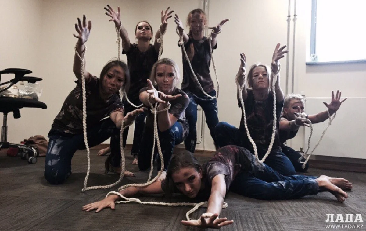 Ансамбль танца &quot;Экзотика&quot;||news_pic_more|<!--TBegin--><a href="https://img.lada.kz/2015-07/1436869285_g9az7ojrzam.jpg" onclick="return hs.expand(this)" ><img align="left" src="https://img.lada.kz/2015-07/thumbs/1436869285_g9az7ojrzam.jpg" alt='Ансамбль танца «Экзотика» из Актау завоевал первое место на международном фестивале «Viva Dance» в Сочи' title='Ансамбль танца «Экзотика» из Актау завоевал первое место на международном фестивале «Viva Dance» в Сочи'  /></a><!--TEnd--><br /><!--TBegin--><a href="https://img.lada.kz/2015-07/1436869282_mbn5dvd0ufk.jpg" onclick="return hs.expand(this)" ><img align="left" src="https://img.lada.kz/2015-07/thumbs/1436869282_mbn5dvd0ufk.jpg" alt='Ансамбль танца «Экзотика» из Актау завоевал первое место на международном фестивале «Viva Dance» в Сочи' title='Ансамбль танца «Экзотика» из Актау завоевал первое место на международном фестивале «Viva Dance» в Сочи'  /></a><!--TEnd--><br /><!--TBegin--><a href="https://img.lada.kz/2015-07/1436869275_nc9akicn-xe.jpg" onclick="return hs.expand(this)" ><img align="left" src="https://img.lada.kz/2015-07/thumbs/1436869275_nc9akicn-xe.jpg" alt='Ансамбль танца «Экзотика» из Актау завоевал первое место на международном фестивале «Viva Dance» в Сочи' title='Ансамбль танца «Экзотика» из Актау завоевал первое место на международном фестивале «Viva Dance» в Сочи'  /></a><!--TEnd--><br /><!--TBegin--><a href="https://img.lada.kz/2015-07/1436869297_osbpsekk5v8.jpg" onclick="return hs.expand(this)" ><img align="left" src="https://img.lada.kz/2015-07/thumbs/1436869297_osbpsekk5v8.jpg" alt='Ансамбль танца «Экзотика» из Актау завоевал первое место на международном фестивале «Viva Dance» в Сочи' title='Ансамбль танца «Экзотика» из Актау завоевал первое место на международном фестивале «Viva Dance» в Сочи'  /></a><!--TEnd--><br /><!--TBegin--><a href="https://img.lada.kz/2015-07/1436869319_vq5esqgjrak.jpg" onclick="return hs.expand(this)" ><img align="left" src="https://img.lada.kz/2015-07/thumbs/1436869319_vq5esqgjrak.jpg" alt='Ансамбль танца «Экзотика» из Актау завоевал первое место на международном фестивале «Viva Dance» в Сочи' title='Ансамбль танца «Экзотика» из Актау завоевал первое место на международном фестивале «Viva Dance» в Сочи'  /></a><!--TEnd-->