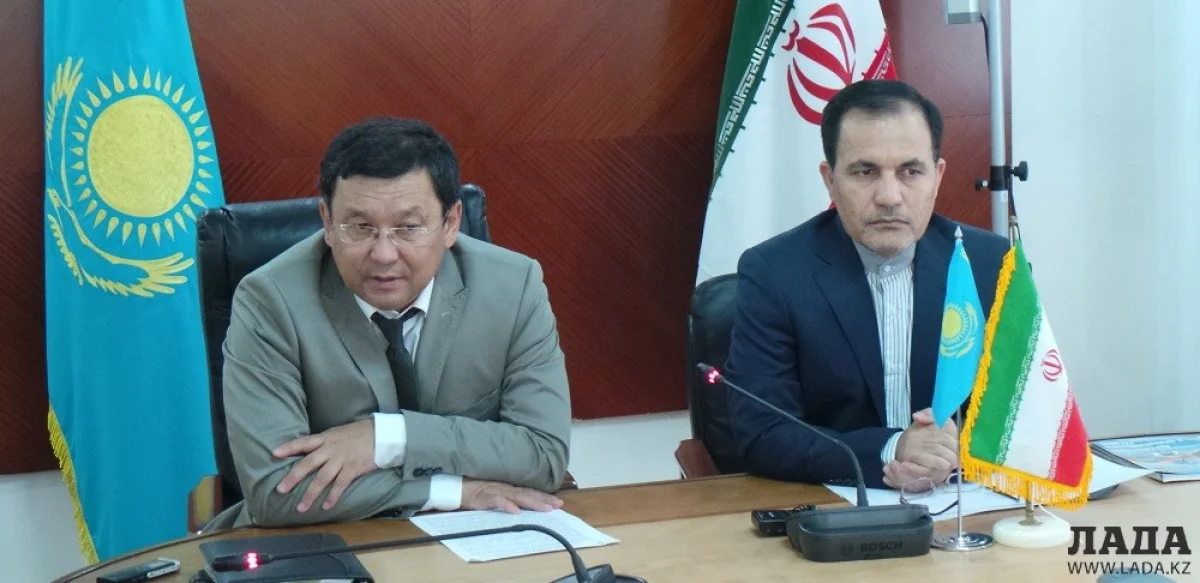 Ракимбек Амиржанов и Махмуд Адиб