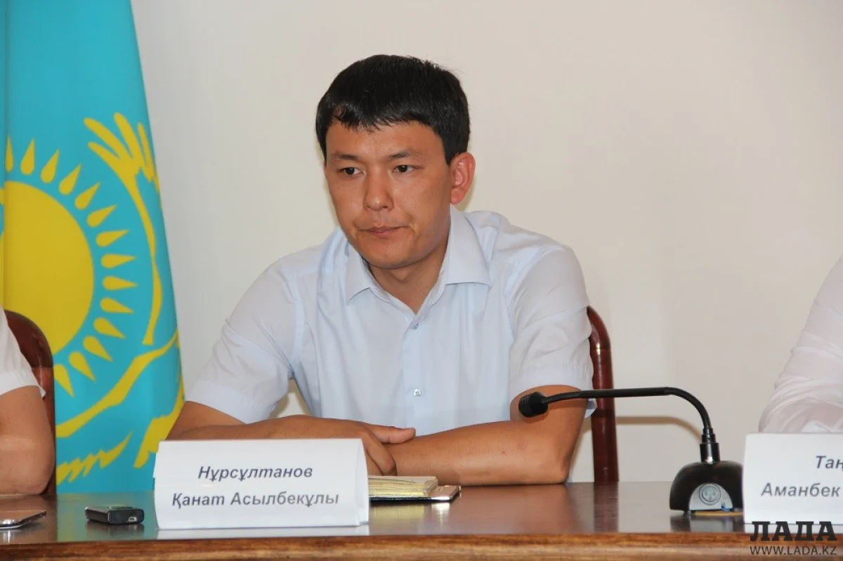 Нурсултанов Канат на брифинге в акимате