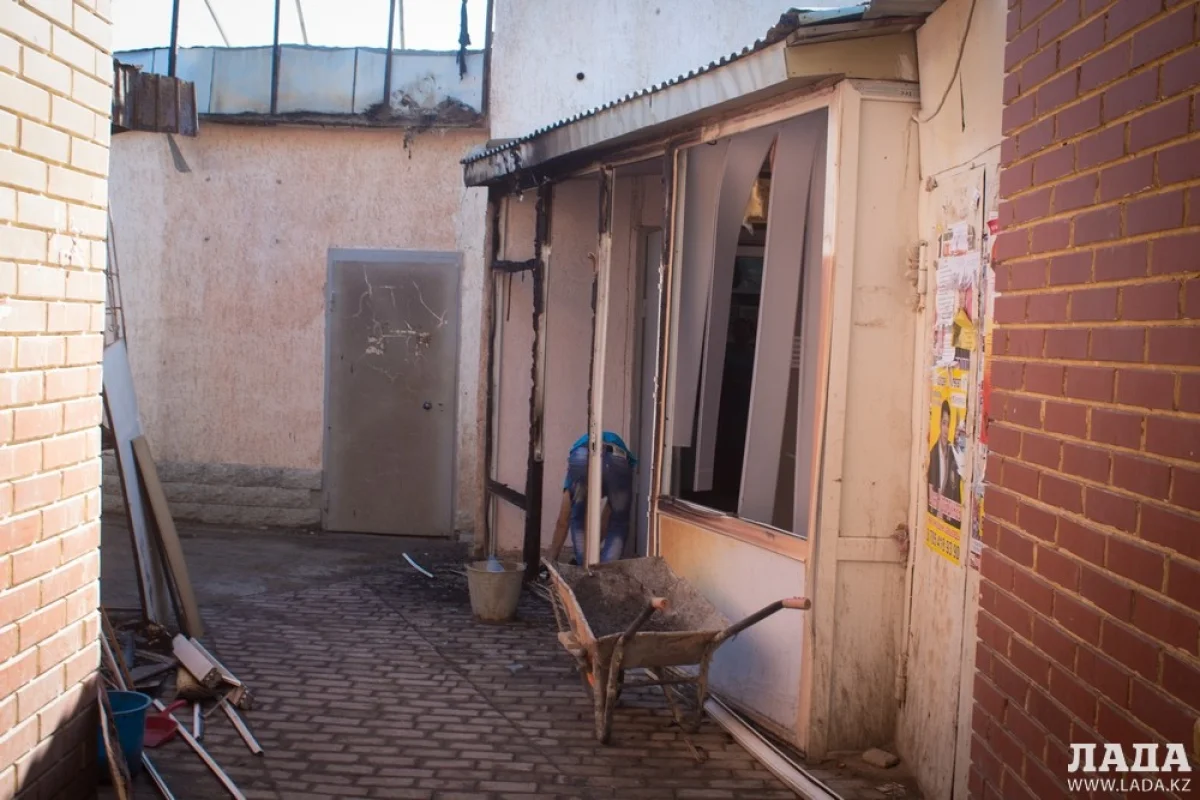 Фото с места происшествия||news_pic_more|<!--TBegin--><a href="https://img.lada.kz/2015-07/1437541536_img_8208.jpg" onclick="return hs.expand(this)" ><img align="left" src="https://img.lada.kz/2015-07/thumbs/1437541536_img_8208.jpg" alt='В Актау cгорел магазин' title='В Актау cгорел магазин'  /></a><!--TEnd--><br /><!--TBegin--><a href="https://img.lada.kz/2015-07/1437541597_img_8209.jpg" onclick="return hs.expand(this)" ><img align="left" src="https://img.lada.kz/2015-07/thumbs/1437541597_img_8209.jpg" alt='В Актау cгорел магазин' title='В Актау cгорел магазин'  /></a><!--TEnd--><br /><!--TBegin--><a href="https://img.lada.kz/2015-07/1437541612_img_8210.jpg" onclick="return hs.expand(this)" ><img align="left" src="https://img.lada.kz/2015-07/thumbs/1437541612_img_8210.jpg" alt='В Актау cгорел магазин' title='В Актау cгорел магазин'  /></a><!--TEnd--><br /><!--TBegin--><a href="https://img.lada.kz/2015-07/1437541609_img_8211.jpg" onclick="return hs.expand(this)" ><img align="left" src="https://img.lada.kz/2015-07/thumbs/1437541609_img_8211.jpg" alt='В Актау cгорел магазин' title='В Актау cгорел магазин'  /></a><!--TEnd--><br /><!--TBegin--><a href="https://img.lada.kz/2015-07/1437541609_img_8212.jpg" onclick="return hs.expand(this)" ><img align="left" src="https://img.lada.kz/2015-07/thumbs/1437541609_img_8212.jpg" alt='В Актау cгорел магазин' title='В Актау cгорел магазин'  /></a><!--TEnd--><br /><!--TBegin--><a href="https://img.lada.kz/2015-07/1437541552_img_8213.jpg" onclick="return hs.expand(this)" ><img align="left" src="https://img.lada.kz/2015-07/thumbs/1437541552_img_8213.jpg" alt='В Актау cгорел магазин' title='В Актау cгорел магазин'  /></a><!--TEnd--><br /><!--TBegin--><a href="https://img.lada.kz/2015-07/1437541561_img_8214.jpg" onclick="return hs.expand(this)" ><img align="left" src="https://img.lada.kz/2015-07/thumbs/1437541561_img_8214.jpg" alt='В Актау cгорел магазин' title='В Актау cгорел магазин'  /></a><!--TEnd--><br /><!--TBegin--><a href="https://img.lada.kz/2015-07/1437541597_img_8215.jpg" onclick="return hs.expand(this)" ><img align="left" src="https://img.lada.kz/2015-07/thumbs/1437541597_img_8215.jpg" alt='В Актау cгорел магазин' title='В Актау cгорел магазин'  /></a><!--TEnd--><br /><!--TBegin--><a href="https://img.lada.kz/2015-07/1437541566_img_8216.jpg" onclick="return hs.expand(this)" ><img align="left" src="https://img.lada.kz/2015-07/thumbs/1437541566_img_8216.jpg" alt='В Актау cгорел магазин' title='В Актау cгорел магазин'  /></a><!--TEnd--><br /><!--TBegin--><a href="https://img.lada.kz/2015-07/1437541629_img_8217.jpg" onclick="return hs.expand(this)" ><img align="left" src="https://img.lada.kz/2015-07/thumbs/1437541629_img_8217.jpg" alt='В Актау cгорел магазин' title='В Актау cгорел магазин'  /></a><!--TEnd-->