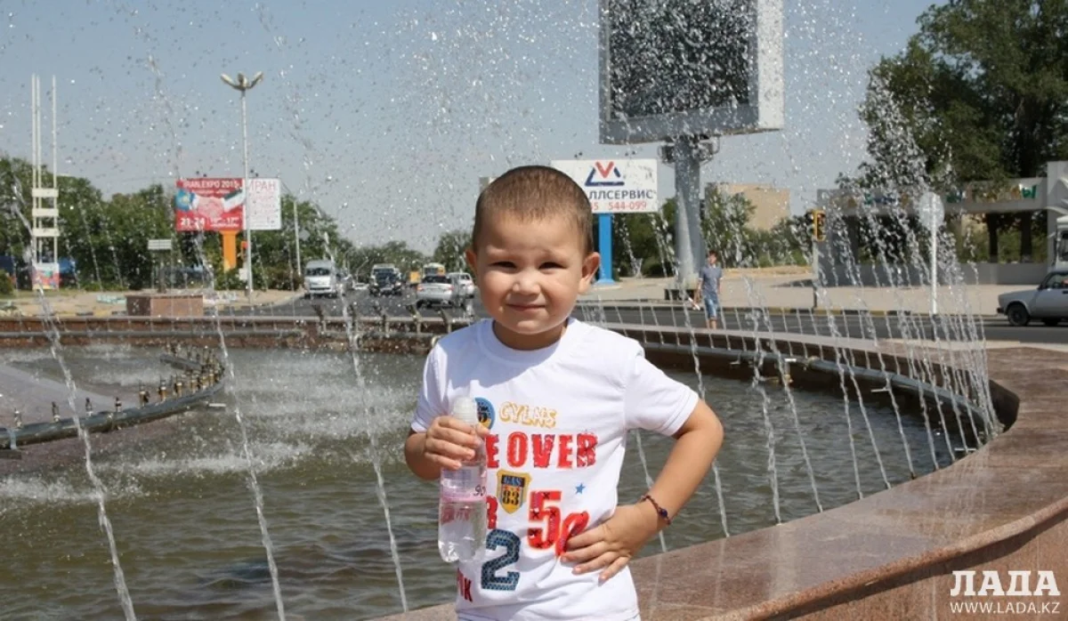 Маленький житель Актау возле фонтана.||news_pic_more|<!--TBegin--><a href="https://img.lada.kz/2015-07/1437565136_dom-2433.jpg" onclick="return hs.expand(this)" ><img align="left" src="https://img.lada.kz/2015-07/thumbs/1437565136_dom-2433.jpg" alt='В Актау у городского акимата заработал фонтан' title='В Актау у городского акимата заработал фонтан'  /></a><!--TEnd--><br /><!--TBegin--><a href="https://img.lada.kz/2015-07/1437565207_dom-2421.jpg" onclick="return hs.expand(this)" ><img align="left" src="https://img.lada.kz/2015-07/thumbs/1437565207_dom-2421.jpg" alt='В Актау у городского акимата заработал фонтан' title='В Актау у городского акимата заработал фонтан'  /></a><!--TEnd--><br /><!--TBegin--><a href="https://img.lada.kz/2015-07/1437565208_dom-2431.jpg" onclick="return hs.expand(this)" ><img align="left" src="https://img.lada.kz/2015-07/thumbs/1437565208_dom-2431.jpg" alt='В Актау у городского акимата заработал фонтан' title='В Актау у городского акимата заработал фонтан'  /></a><!--TEnd-->