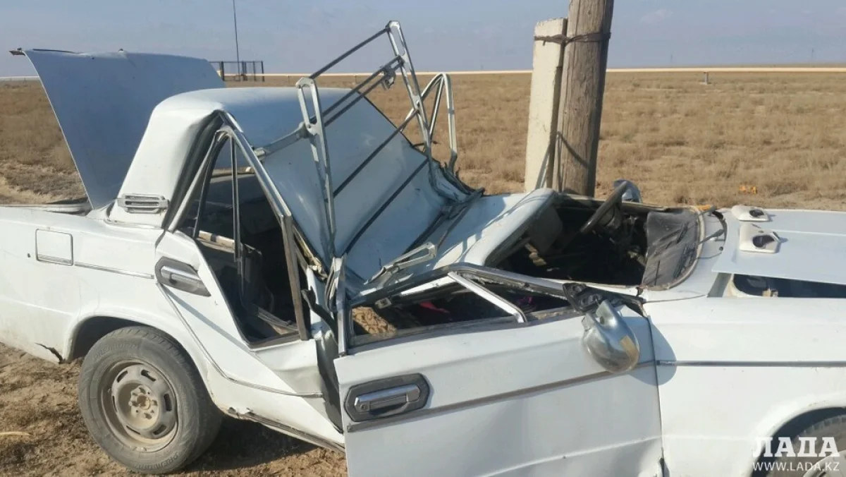 Перевернувшийся автомобиль