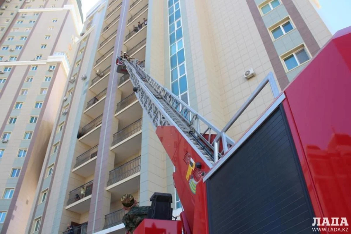 Учения в актауской многоэтажке||news_pic_more|<!--TBegin--><a href="https://img.lada.kz/2015-07/1437817375_11212484_692461654231176_615683190_n.jpg" onclick="return hs.expand(this)" ><img align="left" src="https://img.lada.kz/2015-07/thumbs/1437817375_11212484_692461654231176_615683190_n.jpg" alt='В Актау пожарные отработали учения в высотном доме' title='В Актау пожарные отработали учения в высотном доме'  /></a><!--TEnd--><br /><!--TBegin--><a href="https://img.lada.kz/2015-07/1437817456_11759440_692461697564505_667615313_n.jpg" onclick="return hs.expand(this)" ><img align="left" src="https://img.lada.kz/2015-07/thumbs/1437817456_11759440_692461697564505_667615313_n.jpg" alt='В Актау пожарные отработали учения в высотном доме' title='В Актау пожарные отработали учения в высотном доме'  /></a><!--TEnd--><br /><!--TBegin--><a href="https://img.lada.kz/2015-07/1437817444_11774457_692461674231174_934383022_n.jpg" onclick="return hs.expand(this)" ><img align="left" src="https://img.lada.kz/2015-07/thumbs/1437817444_11774457_692461674231174_934383022_n.jpg" alt='В Актау пожарные отработали учения в высотном доме' title='В Актау пожарные отработали учения в высотном доме'  /></a><!--TEnd--><br /><!--TBegin--><a href="https://img.lada.kz/2015-07/1437817428_11778065_692461650897843_186880893_n.jpg" onclick="return hs.expand(this)" ><img align="left" src="https://img.lada.kz/2015-07/thumbs/1437817428_11778065_692461650897843_186880893_n.jpg" alt='В Актау пожарные отработали учения в высотном доме' title='В Актау пожарные отработали учения в высотном доме'  /></a><!--TEnd--><br /><!--TBegin--><a href="https://img.lada.kz/2015-07/1437817378_11787379_692461657564509_1105296013_n.jpg" onclick="return hs.expand(this)" ><img align="left" src="https://img.lada.kz/2015-07/thumbs/1437817378_11787379_692461657564509_1105296013_n.jpg" alt='В Актау пожарные отработали учения в высотном доме' title='В Актау пожарные отработали учения в высотном доме'  /></a><!--TEnd--><br /><!--TBegin--><a href="https://img.lada.kz/2015-07/1437817390_11791833_692435337567141_1539702678_n.jpg" onclick="return hs.expand(this)" ><img align="left" src="https://img.lada.kz/2015-07/thumbs/1437817390_11791833_692435337567141_1539702678_n.jpg" alt='В Актау пожарные отработали учения в высотном доме' title='В Актау пожарные отработали учения в высотном доме'  /></a><!--TEnd--><br /><!--TBegin--><a href="https://img.lada.kz/2015-07/1437817469_11798178_692461740897834_1358552081_n.jpg" onclick="return hs.expand(this)" ><img align="left" src="https://img.lada.kz/2015-07/thumbs/1437817469_11798178_692461740897834_1358552081_n.jpg" alt='В Актау пожарные отработали учения в высотном доме' title='В Актау пожарные отработали учения в высотном доме'  /></a><!--TEnd--><br /><!--TBegin--><a href="https://img.lada.kz/2015-07/1437817433_11798335_692461664231175_1278600395_n.jpg" onclick="return hs.expand(this)" ><img align="left" src="https://img.lada.kz/2015-07/thumbs/1437817433_11798335_692461664231175_1278600395_n.jpg" alt='В Актау пожарные отработали учения в высотном доме' title='В Актау пожарные отработали учения в высотном доме'  /></a><!--TEnd--><br /><!--TBegin--><a href="https://img.lada.kz/2015-07/1437817397_11798525_692461640897844_360984380_n.jpg" onclick="return hs.expand(this)" ><img align="left" src="https://img.lada.kz/2015-07/thumbs/1437817397_11798525_692461640897844_360984380_n.jpg" alt='В Актау пожарные отработали учения в высотном доме' title='В Актау пожарные отработали учения в высотном доме'  /></a><!--TEnd-->