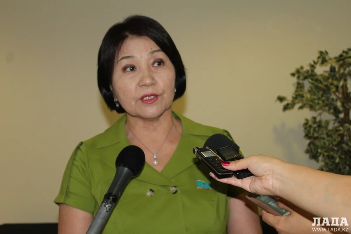 Депутат Мажилиса Парламента РК IV созыва Гульнар Сейтмаганбетова||news_pic_more|<!--TBegin--><a href="https://img.lada.kz/2015-07/1438000321_img_7196.jpg" onclick="return hs.expand(this)" ><img align="left" src="https://img.lada.kz/2015-07/thumbs/1438000321_img_7196.jpg" alt='Депутат Мажилиса Парламента РК Гульнар Сейтмаганбетова встретилась с молодежью' title='Депутат Мажилиса Парламента РК Гульнар Сейтмаганбетова встретилась с молодежью'  /></a><!--TEnd--><br /><!--TBegin--><a href="https://img.lada.kz/2015-07/1438000316_img_7198.jpg" onclick="return hs.expand(this)" ><img align="left" src="https://img.lada.kz/2015-07/thumbs/1438000316_img_7198.jpg" alt='Депутат Мажилиса Парламента РК Гульнар Сейтмаганбетова встретилась с молодежью' title='Депутат Мажилиса Парламента РК Гульнар Сейтмаганбетова встретилась с молодежью'  /></a><!--TEnd-->