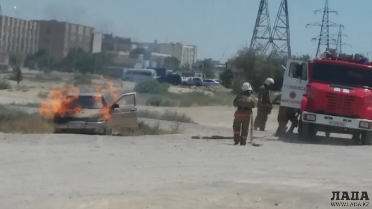 Загоревшийся ВАЗ-2110