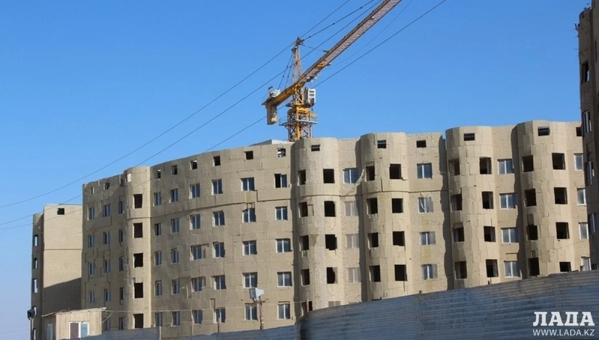 Строительство в микрорайоне «Акку»