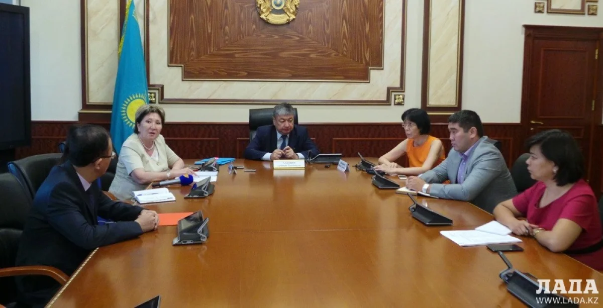 Представители местных исполнительных органов||news_pic_more|<!--TBegin--><a href="https://img.lada.kz/2015-08/1440072026_20150820_230727.jpg" onclick="return hs.expand(this)" ><img align="left" src="https://img.lada.kz/2015-08/thumbs/1440072026_20150820_230727.jpg" alt='Суиндик Алдашев: В Мангистауской области создан штаб по недопущению роста цен на социально значимые продукты питания' title='Суиндик Алдашев: В Мангистауской области создан штаб по недопущению роста цен на социально значимые продукты питания'  /></a><!--TEnd-->