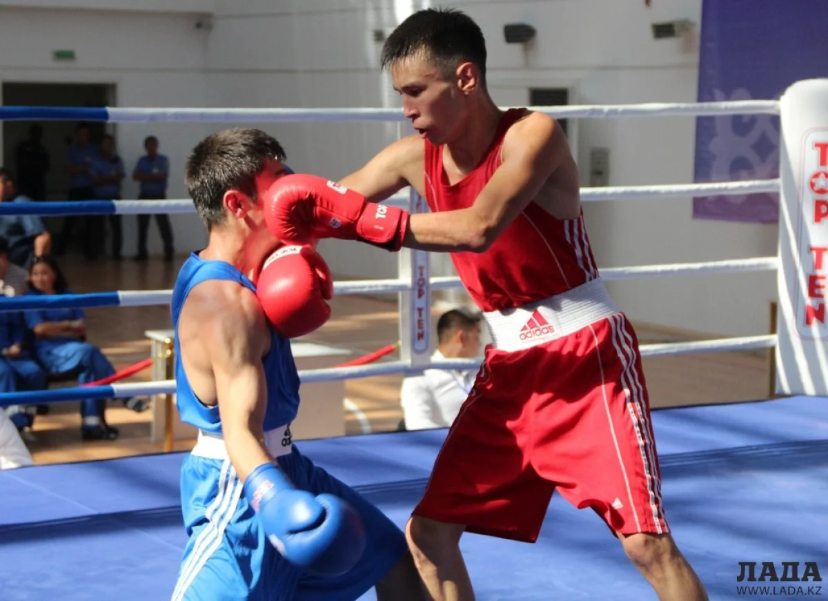 Сборная Кызылординской области одержала победу над боксерами из Алматы. Фото автора||news_pic_more|<!--TBegin--><a href="https://img.lada.kz/2015-08/1440796804_img_8136.jpg" onclick="return hs.expand(this)" ><img align="left" src="https://img.lada.kz/2015-08/thumbs/1440796804_img_8136.jpg" alt='В Актау прошли четвертьфинальные поединки  Кубка Казахстанской федерации бокса' title='В Актау прошли четвертьфинальные поединки  Кубка Казахстанской федерации бокса'  /></a><!--TEnd--><br /><!--TBegin--><a href="https://img.lada.kz/2015-08/1440796833_img_8139.jpg" onclick="return hs.expand(this)" ><img align="left" src="https://img.lada.kz/2015-08/thumbs/1440796833_img_8139.jpg" alt='В Актау прошли четвертьфинальные поединки  Кубка Казахстанской федерации бокса' title='В Актау прошли четвертьфинальные поединки  Кубка Казахстанской федерации бокса'  /></a><!--TEnd--><br /><!--TBegin--><a href="https://img.lada.kz/2015-08/1440796796_img_8145.jpg" onclick="return hs.expand(this)" ><img align="left" src="https://img.lada.kz/2015-08/thumbs/1440796796_img_8145.jpg" alt='В Актау прошли четвертьфинальные поединки  Кубка Казахстанской федерации бокса' title='В Актау прошли четвертьфинальные поединки  Кубка Казахстанской федерации бокса'  /></a><!--TEnd--><br /><!--TBegin--><a href="https://img.lada.kz/2015-08/1440796846_img_8148.jpg" onclick="return hs.expand(this)" ><img align="left" src="https://img.lada.kz/2015-08/thumbs/1440796846_img_8148.jpg" alt='В Актау прошли четвертьфинальные поединки  Кубка Казахстанской федерации бокса' title='В Актау прошли четвертьфинальные поединки  Кубка Казахстанской федерации бокса'  /></a><!--TEnd--><br /><!--TBegin--><a href="https://img.lada.kz/2015-08/1440796782_img_8151.jpg" onclick="return hs.expand(this)" ><img align="left" src="https://img.lada.kz/2015-08/thumbs/1440796782_img_8151.jpg" alt='В Актау прошли четвертьфинальные поединки  Кубка Казахстанской федерации бокса' title='В Актау прошли четвертьфинальные поединки  Кубка Казахстанской федерации бокса'  /></a><!--TEnd--><br /><!--TBegin--><a href="https://img.lada.kz/2015-08/1440796870_img_8154.jpg" onclick="return hs.expand(this)" ><img align="left" src="https://img.lada.kz/2015-08/thumbs/1440796870_img_8154.jpg" alt='В Актау прошли четвертьфинальные поединки  Кубка Казахстанской федерации бокса' title='В Актау прошли четвертьфинальные поединки  Кубка Казахстанской федерации бокса'  /></a><!--TEnd--><br /><!--TBegin--><a href="https://img.lada.kz/2015-08/1440796848_img_8156.jpg" onclick="return hs.expand(this)" ><img align="left" src="https://img.lada.kz/2015-08/thumbs/1440796848_img_8156.jpg" alt='В Актау прошли четвертьфинальные поединки  Кубка Казахстанской федерации бокса' title='В Актау прошли четвертьфинальные поединки  Кубка Казахстанской федерации бокса'  /></a><!--TEnd--><br /><!--TBegin--><a href="https://img.lada.kz/2015-08/1440796852_img_8162.jpg" onclick="return hs.expand(this)" ><img align="left" src="https://img.lada.kz/2015-08/thumbs/1440796852_img_8162.jpg" alt='В Актау прошли четвертьфинальные поединки  Кубка Казахстанской федерации бокса' title='В Актау прошли четвертьфинальные поединки  Кубка Казахстанской федерации бокса'  /></a><!--TEnd--><br /><!--TBegin--><a href="https://img.lada.kz/2015-08/1440796825_img_8172.jpg" onclick="return hs.expand(this)" ><img align="left" src="https://img.lada.kz/2015-08/thumbs/1440796825_img_8172.jpg" alt='В Актау прошли четвертьфинальные поединки  Кубка Казахстанской федерации бокса' title='В Актау прошли четвертьфинальные поединки  Кубка Казахстанской федерации бокса'  /></a><!--TEnd--><br /><!--TBegin--><a href="https://img.lada.kz/2015-08/1440796859_img_8182.jpg" onclick="return hs.expand(this)" ><img align="left" src="https://img.lada.kz/2015-08/thumbs/1440796859_img_8182.jpg" alt='В Актау прошли четвертьфинальные поединки  Кубка Казахстанской федерации бокса' title='В Актау прошли четвертьфинальные поединки  Кубка Казахстанской федерации бокса'  /></a><!--TEnd--><br /><!--TBegin--><a href="https://img.lada.kz/2015-08/1440796816_img_8191.jpg" onclick="return hs.expand(this)" ><img align="left" src="https://img.lada.kz/2015-08/thumbs/1440796816_img_8191.jpg" alt='В Актау прошли четвертьфинальные поединки  Кубка Казахстанской федерации бокса' title='В Актау прошли четвертьфинальные поединки  Кубка Казахстанской федерации бокса'  /></a><!--TEnd--><br /><!--TBegin--><a href="https://img.lada.kz/2015-08/1440796825_img_8204.jpg" onclick="return hs.expand(this)" ><img align="left" src="https://img.lada.kz/2015-08/thumbs/1440796825_img_8204.jpg" alt='В Актау прошли четвертьфинальные поединки  Кубка Казахстанской федерации бокса' title='В Актау прошли четвертьфинальные поединки  Кубка Казахстанской федерации бокса'  /></a><!--TEnd-->