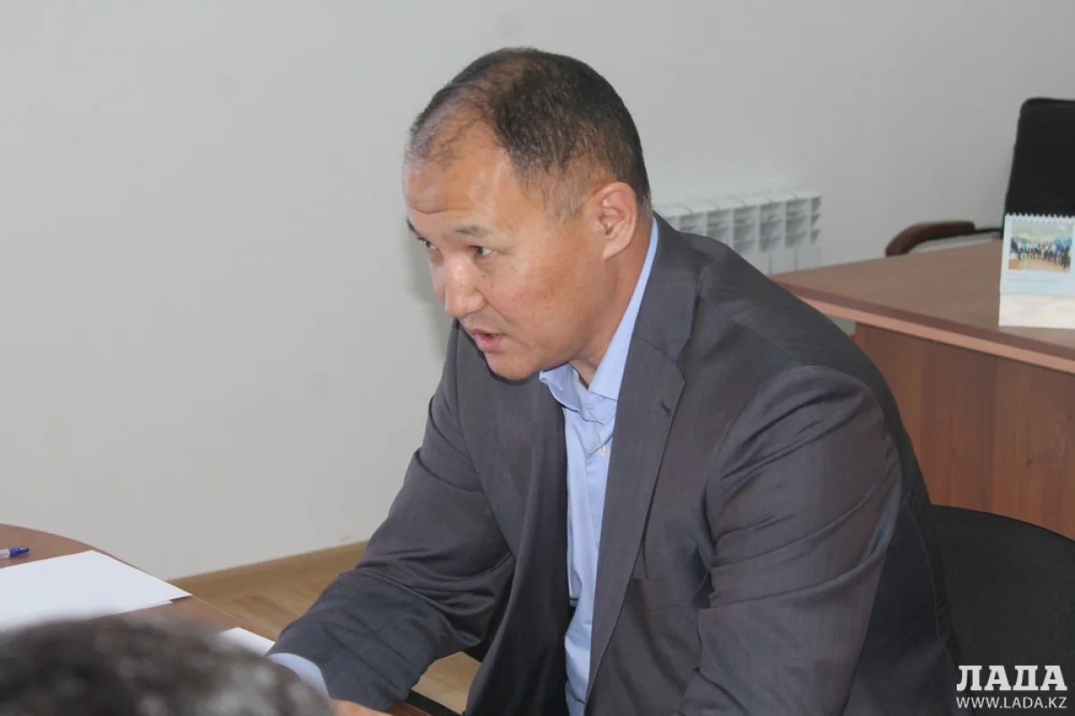 Талгат Ногаев||news_pic_more|<!--TBegin--><a href="https://img.lada.kz/2015-09/1441865930_img_5547.jpg" onclick="return hs.expand(this)" ><img align="left" src="https://img.lada.kz/2015-09/thumbs/1441865930_img_5547.jpg" alt='Талгат Ногаев: С начала года в Мангистауской области по непонятным причинам не проведено ни одного аукциона на предоставление земельных участков' title='Талгат Ногаев: С начала года в Мангистауской области по непонятным причинам не проведено ни одного аукциона на предоставление земельных участков'  /></a><!--TEnd--><br /><!--TBegin--><a href="https://img.lada.kz/2015-09/1441865929_img_5554.jpg" onclick="return hs.expand(this)" ><img align="left" src="https://img.lada.kz/2015-09/thumbs/1441865929_img_5554.jpg" alt='Талгат Ногаев: С начала года в Мангистауской области по непонятным причинам не проведено ни одного аукциона на предоставление земельных участков' title='Талгат Ногаев: С начала года в Мангистауской области по непонятным причинам не проведено ни одного аукциона на предоставление земельных участков'  /></a><!--TEnd--><br /><!--TBegin--><a href="https://img.lada.kz/2015-09/1441865865_img_5567.jpg" onclick="return hs.expand(this)" ><img align="left" src="https://img.lada.kz/2015-09/thumbs/1441865865_img_5567.jpg" alt='Талгат Ногаев: С начала года в Мангистауской области по непонятным причинам не проведено ни одного аукциона на предоставление земельных участков' title='Талгат Ногаев: С начала года в Мангистауской области по непонятным причинам не проведено ни одного аукциона на предоставление земельных участков'  /></a><!--TEnd--><br /><!--TBegin--><a href="https://img.lada.kz/2015-09/1441865897_batyrbek-tazhimuhanov.jpg" onclick="return hs.expand(this)" ><img align="left" src="https://img.lada.kz/2015-09/thumbs/1441865897_batyrbek-tazhimuhanov.jpg" alt='Талгат Ногаев: С начала года в Мангистауской области по непонятным причинам не проведено ни одного аукциона на предоставление земельных участков' title='Талгат Ногаев: С начала года в Мангистауской области по непонятным причинам не проведено ни одного аукциона на предоставление земельных участков'  /></a><!--TEnd--><br /><!--TBegin--><a href="https://img.lada.kz/2015-09/1441865914_kuanysh-sembaev.jpg" onclick="return hs.expand(this)" ><img align="left" src="https://img.lada.kz/2015-09/thumbs/1441865914_kuanysh-sembaev.jpg" alt='Талгат Ногаев: С начала года в Мангистауской области по непонятным причинам не проведено ни одного аукциона на предоставление земельных участков' title='Талгат Ногаев: С начала года в Мангистауской области по непонятным причинам не проведено ни одного аукциона на предоставление земельных участков'  /></a><!--TEnd--><br /><!--TBegin--><a href="https://img.lada.kz/2015-09/1441865878_muhtar-paluashev.jpg" onclick="return hs.expand(this)" ><img align="left" src="https://img.lada.kz/2015-09/thumbs/1441865878_muhtar-paluashev.jpg" alt='Талгат Ногаев: С начала года в Мангистауской области по непонятным причинам не проведено ни одного аукциона на предоставление земельных участков' title='Талгат Ногаев: С начала года в Мангистауской области по непонятным причинам не проведено ни одного аукциона на предоставление земельных участков'  /></a><!--TEnd--><br /><!--TBegin--><a href="https://img.lada.kz/2015-09/1441865880_serik-koshekbaev.jpg" onclick="return hs.expand(this)" ><img align="left" src="https://img.lada.kz/2015-09/thumbs/1441865880_serik-koshekbaev.jpg" alt='Талгат Ногаев: С начала года в Мангистауской области по непонятным причинам не проведено ни одного аукциона на предоставление земельных участков' title='Талгат Ногаев: С начала года в Мангистауской области по непонятным причинам не проведено ни одного аукциона на предоставление земельных участков'  /></a><!--TEnd--><br /><!--TBegin--><a href="https://img.lada.kz/2015-09/1441865903_talgat-nogaev-1.jpg" onclick="return hs.expand(this)" ><img align="left" src="https://img.lada.kz/2015-09/thumbs/1441865903_talgat-nogaev-1.jpg" alt='Талгат Ногаев: С начала года в Мангистауской области по непонятным причинам не проведено ни одного аукциона на предоставление земельных участков' title='Талгат Ногаев: С начала года в Мангистауской области по непонятным причинам не проведено ни одного аукциона на предоставление земельных участков'  /></a><!--TEnd-->