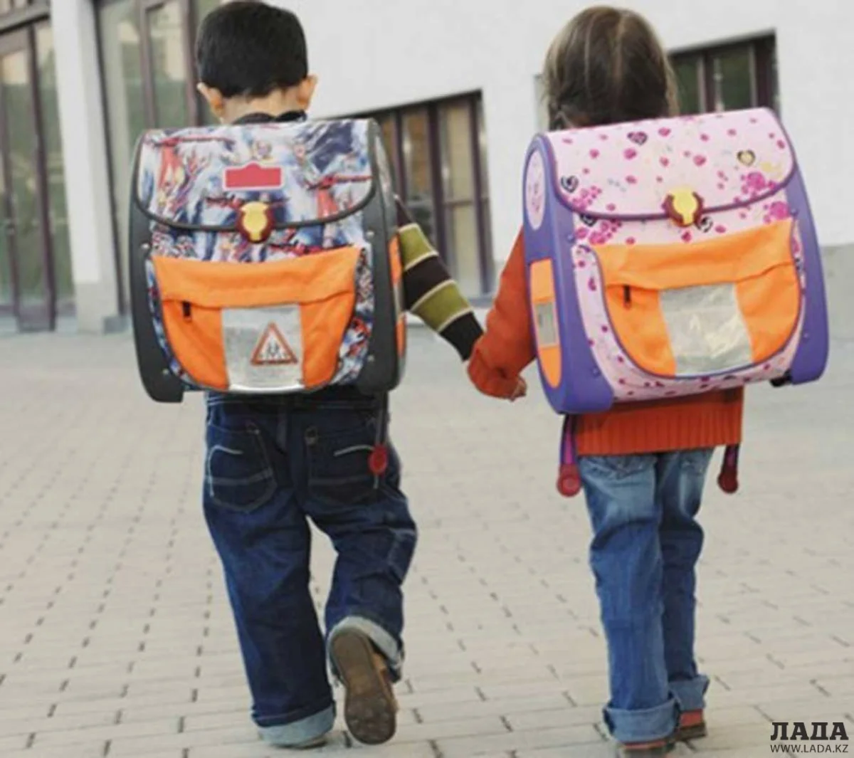 Фото с сайта sovettebe.ru||news_pic_more|<!--TBegin--><a href="https://img.lada.kz/2015-09/1441967503_slw2vm1ia7w.jpg" onclick="return hs.expand(this)" ><img align="left" src="https://img.lada.kz/2015-09/thumbs/1441967503_slw2vm1ia7w.jpg" alt='Дети из дачного поселка «Рауан» остались без школьного автобуса' title='Дети из дачного поселка «Рауан» остались без школьного автобуса'  /></a><!--TEnd--><br /><!--TBegin--><a href="https://img.lada.kz/2015-09/1441967428_4dsaoi4gkgo.jpg" onclick="return hs.expand(this)" ><img align="left" src="https://img.lada.kz/2015-09/thumbs/1441967428_4dsaoi4gkgo.jpg" alt='Дети из дачного поселка «Рауан» остались без школьного автобуса' title='Дети из дачного поселка «Рауан» остались без школьного автобуса'  /></a><!--TEnd-->