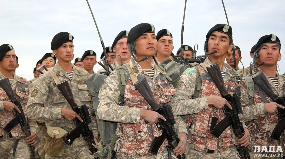 парад на открытии учений||news_pic_more|<!--TBegin--><a href="https://img.lada.kz/2015-09/1442220340_4x4x4701.jpg" onclick="return hs.expand(this)" ><img align="left" src="https://img.lada.kz/2015-09/thumbs/1442220340_4x4x4701.jpg" alt='В Актау на базе учебного центра «Оймаша» начались международные стратегические учения «Центр-2015»' title='В Актау на базе учебного центра «Оймаша» начались международные стратегические учения «Центр-2015»'  /></a><!--TEnd--><br /><!--TBegin--><a href="https://img.lada.kz/2015-09/1442220307_4x4x4703.jpg" onclick="return hs.expand(this)" ><img align="left" src="https://img.lada.kz/2015-09/thumbs/1442220307_4x4x4703.jpg" alt='В Актау на базе учебного центра «Оймаша» начались международные стратегические учения «Центр-2015»' title='В Актау на базе учебного центра «Оймаша» начались международные стратегические учения «Центр-2015»'  /></a><!--TEnd--><br /><!--TBegin--><a href="https://img.lada.kz/2015-09/1442220356_4x4x4795.jpg" onclick="return hs.expand(this)" ><img align="left" src="https://img.lada.kz/2015-09/thumbs/1442220356_4x4x4795.jpg" alt='В Актау на базе учебного центра «Оймаша» начались международные стратегические учения «Центр-2015»' title='В Актау на базе учебного центра «Оймаша» начались международные стратегические учения «Центр-2015»'  /></a><!--TEnd--><br /><!--TBegin--><a href="https://img.lada.kz/2015-09/1442220316_4x4x4796.jpg" onclick="return hs.expand(this)" ><img align="left" src="https://img.lada.kz/2015-09/thumbs/1442220316_4x4x4796.jpg" alt='В Актау на базе учебного центра «Оймаша» начались международные стратегические учения «Центр-2015»' title='В Актау на базе учебного центра «Оймаша» начались международные стратегические учения «Центр-2015»'  /></a><!--TEnd--><br /><!--TBegin--><a href="https://img.lada.kz/2015-09/1442220319_4x4x4802.jpg" onclick="return hs.expand(this)" ><img align="left" src="https://img.lada.kz/2015-09/thumbs/1442220319_4x4x4802.jpg" alt='В Актау на базе учебного центра «Оймаша» начались международные стратегические учения «Центр-2015»' title='В Актау на базе учебного центра «Оймаша» начались международные стратегические учения «Центр-2015»'  /></a><!--TEnd--><br /><!--TBegin--><a href="https://img.lada.kz/2015-09/1442220318_4x4x4826.jpg" onclick="return hs.expand(this)" ><img align="left" src="https://img.lada.kz/2015-09/thumbs/1442220318_4x4x4826.jpg" alt='В Актау на базе учебного центра «Оймаша» начались международные стратегические учения «Центр-2015»' title='В Актау на базе учебного центра «Оймаша» начались международные стратегические учения «Центр-2015»'  /></a><!--TEnd--><br /><!--TBegin--><a href="https://img.lada.kz/2015-09/1442220280_4x4x4842.jpg" onclick="return hs.expand(this)" ><img align="left" src="https://img.lada.kz/2015-09/thumbs/1442220280_4x4x4842.jpg" alt='В Актау на базе учебного центра «Оймаша» начались международные стратегические учения «Центр-2015»' title='В Актау на базе учебного центра «Оймаша» начались международные стратегические учения «Центр-2015»'  /></a><!--TEnd--><br /><!--TBegin--><a href="https://img.lada.kz/2015-09/1442220299_4x4x4882.jpg" onclick="return hs.expand(this)" ><img align="left" src="https://img.lada.kz/2015-09/thumbs/1442220299_4x4x4882.jpg" alt='В Актау на базе учебного центра «Оймаша» начались международные стратегические учения «Центр-2015»' title='В Актау на базе учебного центра «Оймаша» начались международные стратегические учения «Центр-2015»'  /></a><!--TEnd--><br /><!--TBegin--><a href="https://img.lada.kz/2015-09/1442220330_4x4x4920.jpg" onclick="return hs.expand(this)" ><img align="left" src="https://img.lada.kz/2015-09/thumbs/1442220330_4x4x4920.jpg" alt='В Актау на базе учебного центра «Оймаша» начались международные стратегические учения «Центр-2015»' title='В Актау на базе учебного центра «Оймаша» начались международные стратегические учения «Центр-2015»'  /></a><!--TEnd--><br /><!--TBegin--><a href="https://img.lada.kz/2015-09/1442220284_4x4x4939.jpg" onclick="return hs.expand(this)" ><img align="left" src="https://img.lada.kz/2015-09/thumbs/1442220284_4x4x4939.jpg" alt='В Актау на базе учебного центра «Оймаша» начались международные стратегические учения «Центр-2015»' title='В Актау на базе учебного центра «Оймаша» начались международные стратегические учения «Центр-2015»'  /></a><!--TEnd--><br /><!--TBegin--><a href="https://img.lada.kz/2015-09/1442220367_4x4x4993.jpg" onclick="return hs.expand(this)" ><img align="left" src="https://img.lada.kz/2015-09/thumbs/1442220367_4x4x4993.jpg" alt='В Актау на базе учебного центра «Оймаша» начались международные стратегические учения «Центр-2015»' title='В Актау на базе учебного центра «Оймаша» начались международные стратегические учения «Центр-2015»'  /></a><!--TEnd--><br /><!--TBegin--><a href="https://img.lada.kz/2015-09/1442220373_4x4x5001.jpg" onclick="return hs.expand(this)" ><img align="left" src="https://img.lada.kz/2015-09/thumbs/1442220373_4x4x5001.jpg" alt='В Актау на базе учебного центра «Оймаша» начались международные стратегические учения «Центр-2015»' title='В Актау на базе учебного центра «Оймаша» начались международные стратегические учения «Центр-2015»'  /></a><!--TEnd--><br /><!--TBegin--><a href="https://img.lada.kz/2015-09/1442220319_4x4x5024.jpg" onclick="return hs.expand(this)" ><img align="left" src="https://img.lada.kz/2015-09/thumbs/1442220319_4x4x5024.jpg" alt='В Актау на базе учебного центра «Оймаша» начались международные стратегические учения «Центр-2015»' title='В Актау на базе учебного центра «Оймаша» начались международные стратегические учения «Центр-2015»'  /></a><!--TEnd--><br /><!--TBegin--><a href="https://img.lada.kz/2015-09/1442220360_4x4x5041.jpg" onclick="return hs.expand(this)" ><img align="left" src="https://img.lada.kz/2015-09/thumbs/1442220360_4x4x5041.jpg" alt='В Актау на базе учебного центра «Оймаша» начались международные стратегические учения «Центр-2015»' title='В Актау на базе учебного центра «Оймаша» начались международные стратегические учения «Центр-2015»'  /></a><!--TEnd-->