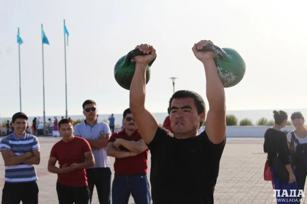 Борьба за победу. Фото автора||news_pic_more|<!--TBegin--><a href="https://img.lada.kz/2015-09/1442711472_1.jpg" onclick="return hs.expand(this)" ><img src="https://img.lada.kz/2015-09/thumbs/1442711472_1.jpg" alt='В Актау в честь Дня города прошли спортивные мероприятия' title='В Актау в честь Дня города прошли спортивные мероприятия'  /></a><!--TEnd--><br /><!--TBegin--><a href="https://img.lada.kz/2015-09/1442711448_2.jpg" onclick="return hs.expand(this)" ><img src="https://img.lada.kz/2015-09/thumbs/1442711448_2.jpg" alt='В Актау в честь Дня города прошли спортивные мероприятия' title='В Актау в честь Дня города прошли спортивные мероприятия'  /></a><!--TEnd--><br /><!--TBegin--><a href="https://img.lada.kz/2015-09/1442711474_3.jpg" onclick="return hs.expand(this)" ><img src="https://img.lada.kz/2015-09/thumbs/1442711474_3.jpg" alt='В Актау в честь Дня города прошли спортивные мероприятия' title='В Актау в честь Дня города прошли спортивные мероприятия'  /></a><!--TEnd--><br /><!--TBegin--><a href="https://img.lada.kz/2015-09/1442711484_4.jpg" onclick="return hs.expand(this)" ><img src="https://img.lada.kz/2015-09/thumbs/1442711484_4.jpg" alt='В Актау в честь Дня города прошли спортивные мероприятия' title='В Актау в честь Дня города прошли спортивные мероприятия'  /></a><!--TEnd--><br /><!--TBegin--><a href="https://img.lada.kz/2015-09/1442711496_5.jpg" onclick="return hs.expand(this)" ><img src="https://img.lada.kz/2015-09/thumbs/1442711496_5.jpg" alt='В Актау в честь Дня города прошли спортивные мероприятия' title='В Актау в честь Дня города прошли спортивные мероприятия'  /></a><!--TEnd--><br /><!--TBegin--><a href="https://img.lada.kz/2015-09/1442711481_6.jpg" onclick="return hs.expand(this)" ><img src="https://img.lada.kz/2015-09/thumbs/1442711481_6.jpg" alt='В Актау в честь Дня города прошли спортивные мероприятия' title='В Актау в честь Дня города прошли спортивные мероприятия'  /></a><!--TEnd--><br /><!--TBegin--><a href="https://img.lada.kz/2015-09/1442711453_7.jpg" onclick="return hs.expand(this)" ><img src="https://img.lada.kz/2015-09/thumbs/1442711453_7.jpg" alt='В Актау в честь Дня города прошли спортивные мероприятия' title='В Актау в честь Дня города прошли спортивные мероприятия'  /></a><!--TEnd--><br /><!--TBegin--><a href="https://img.lada.kz/2015-09/1442711422_8.jpg" onclick="return hs.expand(this)" ><img src="https://img.lada.kz/2015-09/thumbs/1442711422_8.jpg" alt='В Актау в честь Дня города прошли спортивные мероприятия' title='В Актау в честь Дня города прошли спортивные мероприятия'  /></a><!--TEnd--><br /><!--TBegin--><a href="https://img.lada.kz/2015-09/1442711507_9.jpg" onclick="return hs.expand(this)" ><img src="https://img.lada.kz/2015-09/thumbs/1442711507_9.jpg" alt='В Актау в честь Дня города прошли спортивные мероприятия' title='В Актау в честь Дня города прошли спортивные мероприятия'  /></a><!--TEnd--><br /><!--TBegin--><a href="https://img.lada.kz/2015-09/1442711475_10.jpg" onclick="return hs.expand(this)" ><img src="https://img.lada.kz/2015-09/thumbs/1442711475_10.jpg" alt='В Актау в честь Дня города прошли спортивные мероприятия' title='В Актау в честь Дня города прошли спортивные мероприятия'  /></a><!--TEnd--><br /><!--TBegin--><a href="https://img.lada.kz/2015-09/1442711448_11.jpg" onclick="return hs.expand(this)" ><img src="https://img.lada.kz/2015-09/thumbs/1442711448_11.jpg" alt='В Актау в честь Дня города прошли спортивные мероприятия' title='В Актау в честь Дня города прошли спортивные мероприятия'  /></a><!--TEnd--><br /><!--TBegin--><a href="https://img.lada.kz/2015-09/1442711486_12.jpg" onclick="return hs.expand(this)" ><img src="https://img.lada.kz/2015-09/thumbs/1442711486_12.jpg" alt='В Актау в честь Дня города прошли спортивные мероприятия' title='В Актау в честь Дня города прошли спортивные мероприятия'  /></a><!--TEnd--><br /><!--TBegin--><a href="https://img.lada.kz/2015-09/1442711476_13.jpg" onclick="return hs.expand(this)" ><img src="https://img.lada.kz/2015-09/thumbs/1442711476_13.jpg" alt='В Актау в честь Дня города прошли спортивные мероприятия' title='В Актау в честь Дня города прошли спортивные мероприятия'  /></a><!--TEnd--><br /><!--TBegin--><a href="https://img.lada.kz/2015-09/1442711473_14.jpg" onclick="return hs.expand(this)" ><img src="https://img.lada.kz/2015-09/thumbs/1442711473_14.jpg" alt='В Актау в честь Дня города прошли спортивные мероприятия' title='В Актау в честь Дня города прошли спортивные мероприятия'  /></a><!--TEnd--><br /><!--TBegin--><a href="https://img.lada.kz/2015-09/1442711453_15.jpg" onclick="return hs.expand(this)" ><img src="https://img.lada.kz/2015-09/thumbs/1442711453_15.jpg" alt='В Актау в честь Дня города прошли спортивные мероприятия' title='В Актау в честь Дня города прошли спортивные мероприятия'  /></a><!--TEnd--><br /><!--TBegin--><a href="https://img.lada.kz/2015-09/1442711474_16.jpg" onclick="return hs.expand(this)" ><img src="https://img.lada.kz/2015-09/thumbs/1442711474_16.jpg" alt='В Актау в честь Дня города прошли спортивные мероприятия' title='В Актау в честь Дня города прошли спортивные мероприятия'  /></a><!--TEnd--><br /><!--TBegin--><a href="https://img.lada.kz/2015-09/1442711456_18.jpg" onclick="return hs.expand(this)" ><img src="https://img.lada.kz/2015-09/thumbs/1442711456_18.jpg" alt='В Актау в честь Дня города прошли спортивные мероприятия' title='В Актау в честь Дня города прошли спортивные мероприятия'  /></a><!--TEnd--><br /><!--TBegin--><a href="https://img.lada.kz/2015-09/1442711509_19.jpg" onclick="return hs.expand(this)" ><img src="https://img.lada.kz/2015-09/thumbs/1442711509_19.jpg" alt='В Актау в честь Дня города прошли спортивные мероприятия' title='В Актау в честь Дня города прошли спортивные мероприятия'  /></a><!--TEnd-->