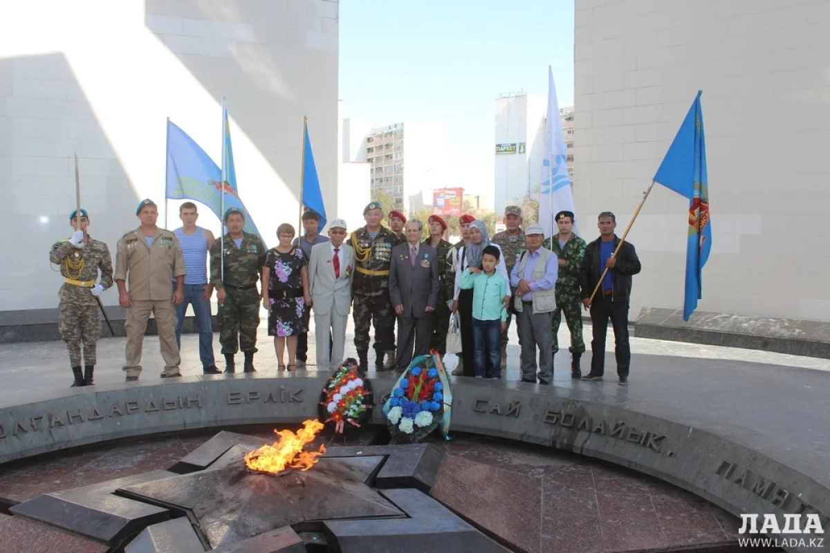 Возложение венков. Фото автора||news_pic_more|<!--TBegin--><a href="https://img.lada.kz/2015-09/1443442932_img_8424.jpg" onclick="return hs.expand(this)" ><img src="https://img.lada.kz/2015-09/thumbs/1443442932_img_8424.jpg" alt='В Актау возложили венки к Вечному огню' title='В Актау возложили венки к Вечному огню'  /></a><!--TEnd--><br /><!--TBegin--><a href="https://img.lada.kz/2015-09/1443444844_img_5090.jpg" onclick="return hs.expand(this)" ><img src="https://img.lada.kz/2015-09/thumbs/1443444844_img_5090.jpg" alt='В Актау возложили венки к Вечному огню' title='В Актау возложили венки к Вечному огню'  /></a><!--TEnd--><br /><!--TBegin--><a href="https://img.lada.kz/2015-09/1443444824_img_5091.jpg" onclick="return hs.expand(this)" ><img src="https://img.lada.kz/2015-09/thumbs/1443444824_img_5091.jpg" alt='В Актау возложили венки к Вечному огню' title='В Актау возложили венки к Вечному огню'  /></a><!--TEnd--><br /><!--TBegin--><a href="https://img.lada.kz/2015-09/1443444816_img_5093.jpg" onclick="return hs.expand(this)" ><img src="https://img.lada.kz/2015-09/thumbs/1443444816_img_5093.jpg" alt='В Актау возложили венки к Вечному огню' title='В Актау возложили венки к Вечному огню'  /></a><!--TEnd--><br /><!--TBegin--><a href="https://img.lada.kz/2015-09/1443444846_img_5098.jpg" onclick="return hs.expand(this)" ><img src="https://img.lada.kz/2015-09/thumbs/1443444846_img_5098.jpg" alt='В Актау возложили венки к Вечному огню' title='В Актау возложили венки к Вечному огню'  /></a><!--TEnd--><br /><!--TBegin--><a href="https://img.lada.kz/2015-09/1443444781_img_5099.jpg" onclick="return hs.expand(this)" ><img src="https://img.lada.kz/2015-09/thumbs/1443444781_img_5099.jpg" alt='В Актау возложили венки к Вечному огню' title='В Актау возложили венки к Вечному огню'  /></a><!--TEnd--><br /><!--TBegin--><a href="https://img.lada.kz/2015-09/1443444782_img_8412.jpg" onclick="return hs.expand(this)" ><img src="https://img.lada.kz/2015-09/thumbs/1443444782_img_8412.jpg" alt='В Актау возложили венки к Вечному огню' title='В Актау возложили венки к Вечному огню'  /></a><!--TEnd--><br /><!--TBegin--><a href="https://img.lada.kz/2015-09/1443444780_img_8417.jpg" onclick="return hs.expand(this)" ><img src="https://img.lada.kz/2015-09/thumbs/1443444780_img_8417.jpg" alt='В Актау возложили венки к Вечному огню' title='В Актау возложили венки к Вечному огню'  /></a><!--TEnd-->