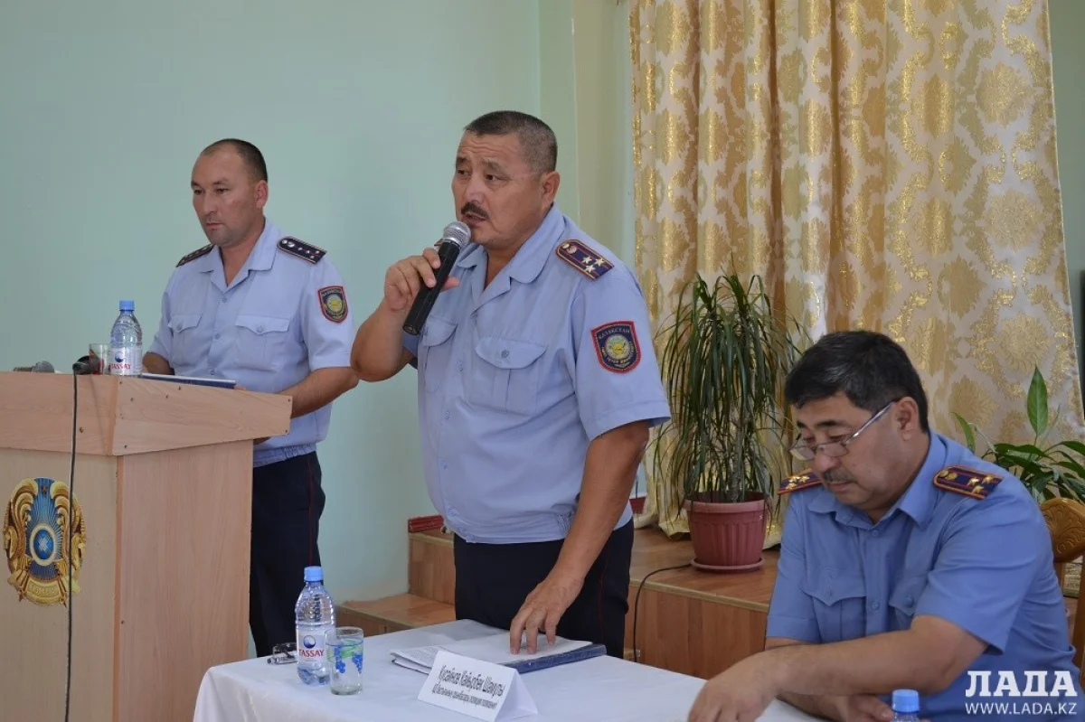 Встреча в СШ №22. Фото Азамата Сарсембаева