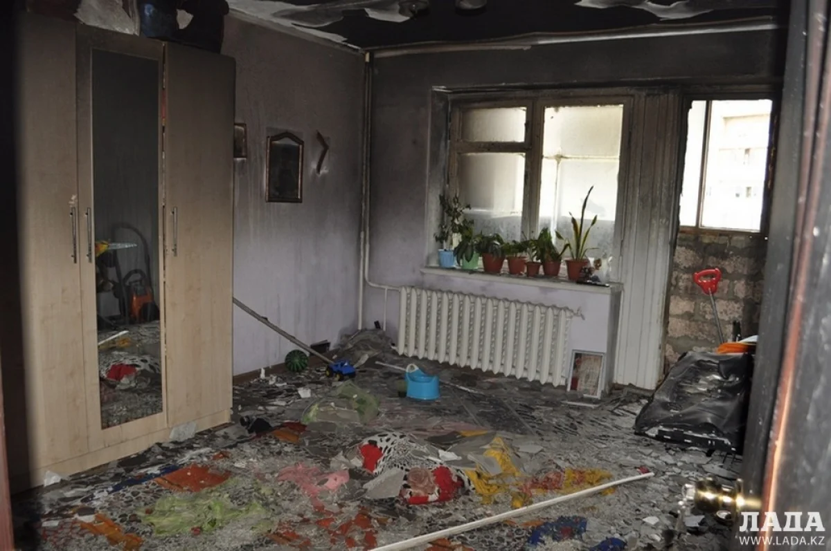 Последствия пожара в 4 микрорайоне 7 доме||news_pic_more|<!--TBegin--><a href="https://img.lada.kz/2015-10/1444301409_dsc_0073.jpg" onclick="return hs.expand(this)" ><img align="left" src="https://img.lada.kz/2015-10/thumbs/1444301409_dsc_0073.jpg" alt='Владелец сгоревшей квартиры в 4 микрорайоне Актау отказывается от помощи' title='Владелец сгоревшей квартиры в 4 микрорайоне Актау отказывается от помощи'  /></a><!--TEnd--><br /><!--TBegin--><a href="https://img.lada.kz/2015-10/1444301450_dsc_0077.jpg" onclick="return hs.expand(this)" ><img align="left" src="https://img.lada.kz/2015-10/thumbs/1444301450_dsc_0077.jpg" alt='Владелец сгоревшей квартиры в 4 микрорайоне Актау отказывается от помощи' title='Владелец сгоревшей квартиры в 4 микрорайоне Актау отказывается от помощи'  /></a><!--TEnd--><br /><!--TBegin--><a href="https://img.lada.kz/2015-10/1444301434_dsc_0079.jpg" onclick="return hs.expand(this)" ><img align="left" src="https://img.lada.kz/2015-10/thumbs/1444301434_dsc_0079.jpg" alt='Владелец сгоревшей квартиры в 4 микрорайоне Актау отказывается от помощи' title='Владелец сгоревшей квартиры в 4 микрорайоне Актау отказывается от помощи'  /></a><!--TEnd--><br /><!--TBegin--><a href="https://img.lada.kz/2015-10/1444301464_dsc_0081.jpg" onclick="return hs.expand(this)" ><img align="left" src="https://img.lada.kz/2015-10/thumbs/1444301464_dsc_0081.jpg" alt='Владелец сгоревшей квартиры в 4 микрорайоне Актау отказывается от помощи' title='Владелец сгоревшей квартиры в 4 микрорайоне Актау отказывается от помощи'  /></a><!--TEnd--><br /><!--TBegin--><a href="https://img.lada.kz/2015-10/1444301470_dsc_0082.jpg" onclick="return hs.expand(this)" ><img align="left" src="https://img.lada.kz/2015-10/thumbs/1444301470_dsc_0082.jpg" alt='Владелец сгоревшей квартиры в 4 микрорайоне Актау отказывается от помощи' title='Владелец сгоревшей квартиры в 4 микрорайоне Актау отказывается от помощи'  /></a><!--TEnd--><br /><!--TBegin--><a href="https://img.lada.kz/2015-10/1444301384_dsc_0086.jpg" onclick="return hs.expand(this)" ><img align="left" src="https://img.lada.kz/2015-10/thumbs/1444301384_dsc_0086.jpg" alt='Владелец сгоревшей квартиры в 4 микрорайоне Актау отказывается от помощи' title='Владелец сгоревшей квартиры в 4 микрорайоне Актау отказывается от помощи'  /></a><!--TEnd-->