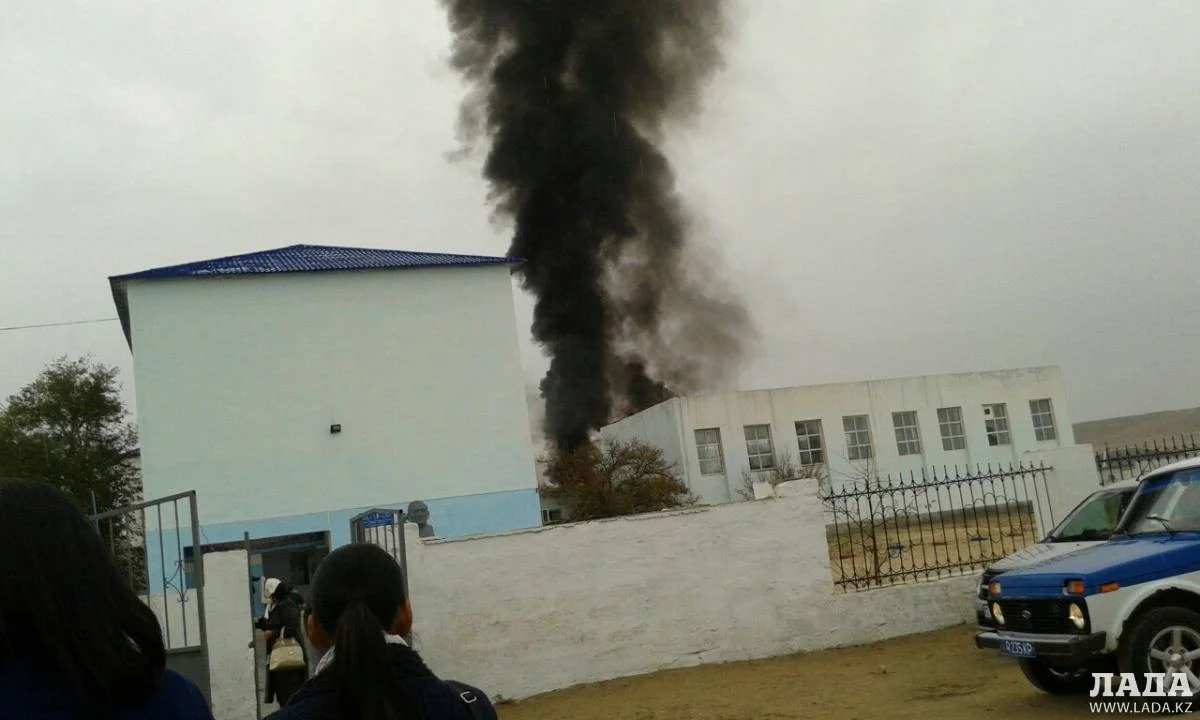 Фото очевидцев с места пожара