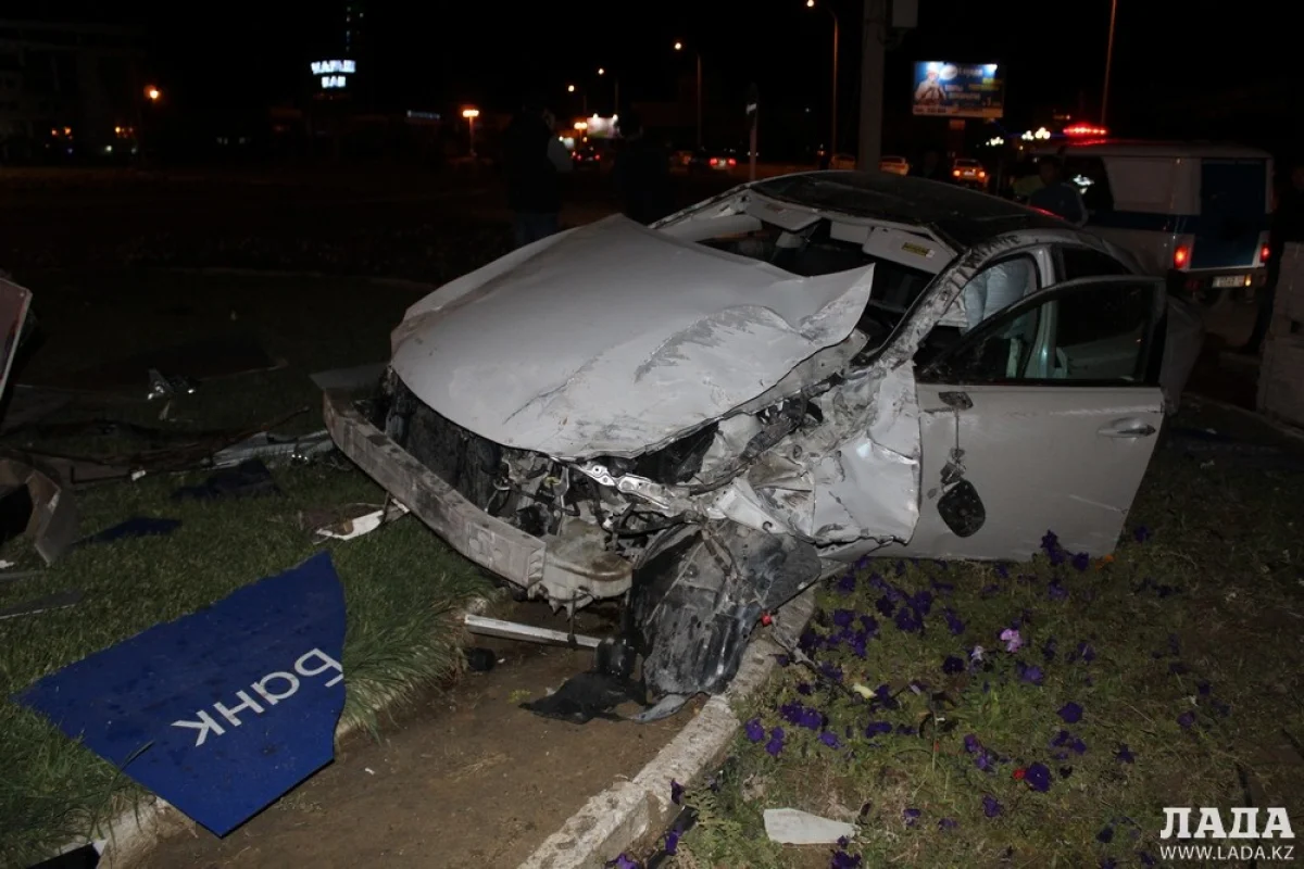 Пострадавший Lexus. Фото автора||news_pic_more|<!--TBegin--><a href="https://img.lada.kz/2015-10/1444945989_img_3725.jpg" onclick="return hs.expand(this)" ><img src="https://img.lada.kz/2015-10/thumbs/1444945989_img_3725.jpg" alt='В Актау Лексус врезался в опору рекламного щита' title='В Актау Лексус врезался в опору рекламного щита'  /></a><!--TEnd--><br /><!--TBegin--><a href="https://img.lada.kz/2015-10/1444945947_img_3727.jpg" onclick="return hs.expand(this)" ><img src="https://img.lada.kz/2015-10/thumbs/1444945947_img_3727.jpg" alt='В Актау Лексус врезался в опору рекламного щита' title='В Актау Лексус врезался в опору рекламного щита'  /></a><!--TEnd--><br /><!--TBegin--><a href="https://img.lada.kz/2015-10/1444945956_img_3728.jpg" onclick="return hs.expand(this)" ><img src="https://img.lada.kz/2015-10/thumbs/1444945956_img_3728.jpg" alt='В Актау Лексус врезался в опору рекламного щита' title='В Актау Лексус врезался в опору рекламного щита'  /></a><!--TEnd--><br /><!--TBegin--><a href="https://img.lada.kz/2015-10/1444946029_img_3729.jpg" onclick="return hs.expand(this)" ><img src="https://img.lada.kz/2015-10/thumbs/1444946029_img_3729.jpg" alt='В Актау Лексус врезался в опору рекламного щита' title='В Актау Лексус врезался в опору рекламного щита'  /></a><!--TEnd--><br /><!--TBegin--><a href="https://img.lada.kz/2015-10/1444946008_img_3736.jpg" onclick="return hs.expand(this)" ><img src="https://img.lada.kz/2015-10/thumbs/1444946008_img_3736.jpg" alt='В Актау Лексус врезался в опору рекламного щита' title='В Актау Лексус врезался в опору рекламного щита'  /></a><!--TEnd--><br /><!--TBegin--><a href="https://img.lada.kz/2015-10/1444945953_img_3745.jpg" onclick="return hs.expand(this)" ><img src="https://img.lada.kz/2015-10/thumbs/1444945953_img_3745.jpg" alt='В Актау Лексус врезался в опору рекламного щита' title='В Актау Лексус врезался в опору рекламного щита'  /></a><!--TEnd--><br /><!--TBegin--><a href="https://img.lada.kz/2015-10/1444946025_img_3747.jpg" onclick="return hs.expand(this)" ><img src="https://img.lada.kz/2015-10/thumbs/1444946025_img_3747.jpg" alt='В Актау Лексус врезался в опору рекламного щита' title='В Актау Лексус врезался в опору рекламного щита'  /></a><!--TEnd--><br /><!--TBegin--><a href="https://img.lada.kz/2015-10/1444946019_img_3749.jpg" onclick="return hs.expand(this)" ><img src="https://img.lada.kz/2015-10/thumbs/1444946019_img_3749.jpg" alt='В Актау Лексус врезался в опору рекламного щита' title='В Актау Лексус врезался в опору рекламного щита'  /></a><!--TEnd--><br /><!--TBegin--><a href="https://img.lada.kz/2015-10/1444946045_img_3750.jpg" onclick="return hs.expand(this)" ><img src="https://img.lada.kz/2015-10/thumbs/1444946045_img_3750.jpg" alt='В Актау Лексус врезался в опору рекламного щита' title='В Актау Лексус врезался в опору рекламного щита'  /></a><!--TEnd--><br /><!--TBegin--><a href="https://img.lada.kz/2015-10/1444946011_img_3751.jpg" onclick="return hs.expand(this)" ><img src="https://img.lada.kz/2015-10/thumbs/1444946011_img_3751.jpg" alt='В Актау Лексус врезался в опору рекламного щита' title='В Актау Лексус врезался в опору рекламного щита'  /></a><!--TEnd--><br /><!--TBegin--><a href="https://img.lada.kz/2015-10/1444946022_img_3753.jpg" onclick="return hs.expand(this)" ><img src="https://img.lada.kz/2015-10/thumbs/1444946022_img_3753.jpg" alt='В Актау Лексус врезался в опору рекламного щита' title='В Актау Лексус врезался в опору рекламного щита'  /></a><!--TEnd-->