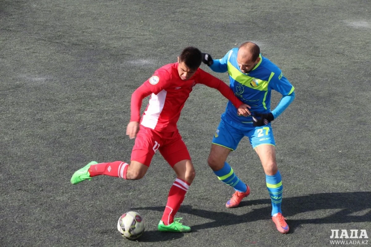 Победа на стороне «Каспия»||news_pic_more|<!--TBegin--><a href="https://img.lada.kz/2015-10/1445765030_img_9875.jpg" onclick="return hs.expand(this)" ><img src="https://img.lada.kz/2015-10/thumbs/1445765030_img_9875.jpg" alt='Футбольный клуб «Каспий» одержал победу над кызылординским «Байконуром»' title='Футбольный клуб «Каспий» одержал победу над кызылординским «Байконуром»'  /></a><!--TEnd--><br /><!--TBegin--><a href="https://img.lada.kz/2015-10/1445765058_img_9885.jpg" onclick="return hs.expand(this)" ><img src="https://img.lada.kz/2015-10/thumbs/1445765058_img_9885.jpg" alt='Футбольный клуб «Каспий» одержал победу над кызылординским «Байконуром»' title='Футбольный клуб «Каспий» одержал победу над кызылординским «Байконуром»'  /></a><!--TEnd--><br /><!--TBegin--><a href="https://img.lada.kz/2015-10/1445765071_img_9890.jpg" onclick="return hs.expand(this)" ><img src="https://img.lada.kz/2015-10/thumbs/1445765071_img_9890.jpg" alt='Футбольный клуб «Каспий» одержал победу над кызылординским «Байконуром»' title='Футбольный клуб «Каспий» одержал победу над кызылординским «Байконуром»'  /></a><!--TEnd--><br /><!--TBegin--><a href="https://img.lada.kz/2015-10/1445765039_img_9901.jpg" onclick="return hs.expand(this)" ><img src="https://img.lada.kz/2015-10/thumbs/1445765039_img_9901.jpg" alt='Футбольный клуб «Каспий» одержал победу над кызылординским «Байконуром»' title='Футбольный клуб «Каспий» одержал победу над кызылординским «Байконуром»'  /></a><!--TEnd--><br /><!--TBegin--><a href="https://img.lada.kz/2015-10/1445765049_img_9906.jpg" onclick="return hs.expand(this)" ><img src="https://img.lada.kz/2015-10/thumbs/1445765049_img_9906.jpg" alt='Футбольный клуб «Каспий» одержал победу над кызылординским «Байконуром»' title='Футбольный клуб «Каспий» одержал победу над кызылординским «Байконуром»'  /></a><!--TEnd--><br /><!--TBegin--><a href="https://img.lada.kz/2015-10/1445765045_img_9911.jpg" onclick="return hs.expand(this)" ><img src="https://img.lada.kz/2015-10/thumbs/1445765045_img_9911.jpg" alt='Футбольный клуб «Каспий» одержал победу над кызылординским «Байконуром»' title='Футбольный клуб «Каспий» одержал победу над кызылординским «Байконуром»'  /></a><!--TEnd--><br /><!--TBegin--><a href="https://img.lada.kz/2015-10/1445765060_img_9918.jpg" onclick="return hs.expand(this)" ><img src="https://img.lada.kz/2015-10/thumbs/1445765060_img_9918.jpg" alt='Футбольный клуб «Каспий» одержал победу над кызылординским «Байконуром»' title='Футбольный клуб «Каспий» одержал победу над кызылординским «Байконуром»'  /></a><!--TEnd--><br /><!--TBegin--><a href="https://img.lada.kz/2015-10/1445765064_img_9927.jpg" onclick="return hs.expand(this)" ><img src="https://img.lada.kz/2015-10/thumbs/1445765064_img_9927.jpg" alt='Футбольный клуб «Каспий» одержал победу над кызылординским «Байконуром»' title='Футбольный клуб «Каспий» одержал победу над кызылординским «Байконуром»'  /></a><!--TEnd--><br /><!--TBegin--><a href="https://img.lada.kz/2015-10/1445765007_img_9931.jpg" onclick="return hs.expand(this)" ><img src="https://img.lada.kz/2015-10/thumbs/1445765007_img_9931.jpg" alt='Футбольный клуб «Каспий» одержал победу над кызылординским «Байконуром»' title='Футбольный клуб «Каспий» одержал победу над кызылординским «Байконуром»'  /></a><!--TEnd--><br /><!--TBegin--><a href="https://img.lada.kz/2015-10/1445765087_img_9934.jpg" onclick="return hs.expand(this)" ><img src="https://img.lada.kz/2015-10/thumbs/1445765087_img_9934.jpg" alt='Футбольный клуб «Каспий» одержал победу над кызылординским «Байконуром»' title='Футбольный клуб «Каспий» одержал победу над кызылординским «Байконуром»'  /></a><!--TEnd--><br /><!--TBegin--><a href="https://img.lada.kz/2015-10/1445765055_img_9941.jpg" onclick="return hs.expand(this)" ><img src="https://img.lada.kz/2015-10/thumbs/1445765055_img_9941.jpg" alt='Футбольный клуб «Каспий» одержал победу над кызылординским «Байконуром»' title='Футбольный клуб «Каспий» одержал победу над кызылординским «Байконуром»'  /></a><!--TEnd--><br /><!--TBegin--><a href="https://img.lada.kz/2015-10/1445765088_img_9957.jpg" onclick="return hs.expand(this)" ><img src="https://img.lada.kz/2015-10/thumbs/1445765088_img_9957.jpg" alt='Футбольный клуб «Каспий» одержал победу над кызылординским «Байконуром»' title='Футбольный клуб «Каспий» одержал победу над кызылординским «Байконуром»'  /></a><!--TEnd--><br /><!--TBegin--><a href="https://img.lada.kz/2015-10/1445765076_img_9968.jpg" onclick="return hs.expand(this)" ><img src="https://img.lada.kz/2015-10/thumbs/1445765076_img_9968.jpg" alt='Футбольный клуб «Каспий» одержал победу над кызылординским «Байконуром»' title='Футбольный клуб «Каспий» одержал победу над кызылординским «Байконуром»'  /></a><!--TEnd--><br /><!--TBegin--><a href="https://img.lada.kz/2015-10/1445765074_img_9974.jpg" onclick="return hs.expand(this)" ><img src="https://img.lada.kz/2015-10/thumbs/1445765074_img_9974.jpg" alt='Футбольный клуб «Каспий» одержал победу над кызылординским «Байконуром»' title='Футбольный клуб «Каспий» одержал победу над кызылординским «Байконуром»'  /></a><!--TEnd--><br /><!--TBegin--><a href="https://img.lada.kz/2015-10/1445765019_img_9984.jpg" onclick="return hs.expand(this)" ><img src="https://img.lada.kz/2015-10/thumbs/1445765019_img_9984.jpg" alt='Футбольный клуб «Каспий» одержал победу над кызылординским «Байконуром»' title='Футбольный клуб «Каспий» одержал победу над кызылординским «Байконуром»'  /></a><!--TEnd--><br /><!--TBegin--><a href="https://img.lada.kz/2015-10/1445765047_img_9991.jpg" onclick="return hs.expand(this)" ><img src="https://img.lada.kz/2015-10/thumbs/1445765047_img_9991.jpg" alt='Футбольный клуб «Каспий» одержал победу над кызылординским «Байконуром»' title='Футбольный клуб «Каспий» одержал победу над кызылординским «Байконуром»'  /></a><!--TEnd--><br /><!--TBegin--><a href="https://img.lada.kz/2015-10/1445765021_img_9999.jpg" onclick="return hs.expand(this)" ><img src="https://img.lada.kz/2015-10/thumbs/1445765021_img_9999.jpg" alt='Футбольный клуб «Каспий» одержал победу над кызылординским «Байконуром»' title='Футбольный клуб «Каспий» одержал победу над кызылординским «Байконуром»'  /></a><!--TEnd-->