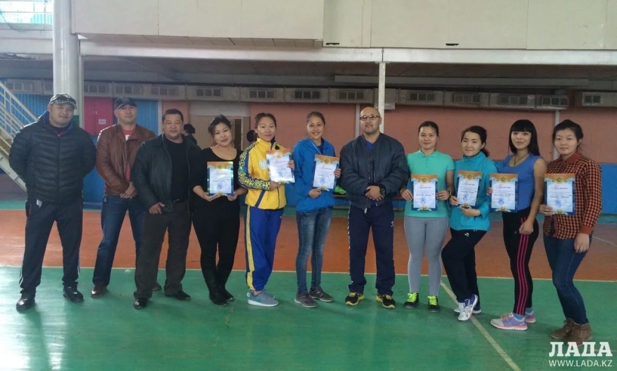 Роман Исламгалиев с участницами областного чемпионата по гитевому спорту. Фото автора||news_pic_more|<!--TBegin--><a href="https://img.lada.kz/2015-11/1446555038_img-20151103-wa0039.jpg" onclick="return hs.expand(this)" ><img src="https://img.lada.kz/2015-11/thumbs/1446555038_img-20151103-wa0039.jpg" alt='Чемпионат области по гиревому спорту среди девушек прошел в Актау' title='Чемпионат области по гиревому спорту среди девушек прошел в Актау'  /></a><!--TEnd--><br /><!--TBegin--><a href="https://img.lada.kz/2015-11/1446555006_img-20151103-wa0040.jpg" onclick="return hs.expand(this)" ><img src="https://img.lada.kz/2015-11/thumbs/1446555006_img-20151103-wa0040.jpg" alt='Чемпионат области по гиревому спорту среди девушек прошел в Актау' title='Чемпионат области по гиревому спорту среди девушек прошел в Актау'  /></a><!--TEnd--><br /><!--TBegin--><a href="https://img.lada.kz/2015-11/1446554945_img-20151103-wa0041.jpg" onclick="return hs.expand(this)" ><img src="https://img.lada.kz/2015-11/thumbs/1446554945_img-20151103-wa0041.jpg" alt='Чемпионат области по гиревому спорту среди девушек прошел в Актау' title='Чемпионат области по гиревому спорту среди девушек прошел в Актау'  /></a><!--TEnd--><br /><!--TBegin--><a href="https://img.lada.kz/2015-11/1446554952_img-20151103-wa0042.jpg" onclick="return hs.expand(this)" ><img src="https://img.lada.kz/2015-11/thumbs/1446554952_img-20151103-wa0042.jpg" alt='Чемпионат области по гиревому спорту среди девушек прошел в Актау' title='Чемпионат области по гиревому спорту среди девушек прошел в Актау'  /></a><!--TEnd--><br /><!--TBegin--><a href="https://img.lada.kz/2015-11/1446554965_img-20151103-wa0043.jpg" onclick="return hs.expand(this)" ><img src="https://img.lada.kz/2015-11/thumbs/1446554965_img-20151103-wa0043.jpg" alt='Чемпионат области по гиревому спорту среди девушек прошел в Актау' title='Чемпионат области по гиревому спорту среди девушек прошел в Актау'  /></a><!--TEnd-->