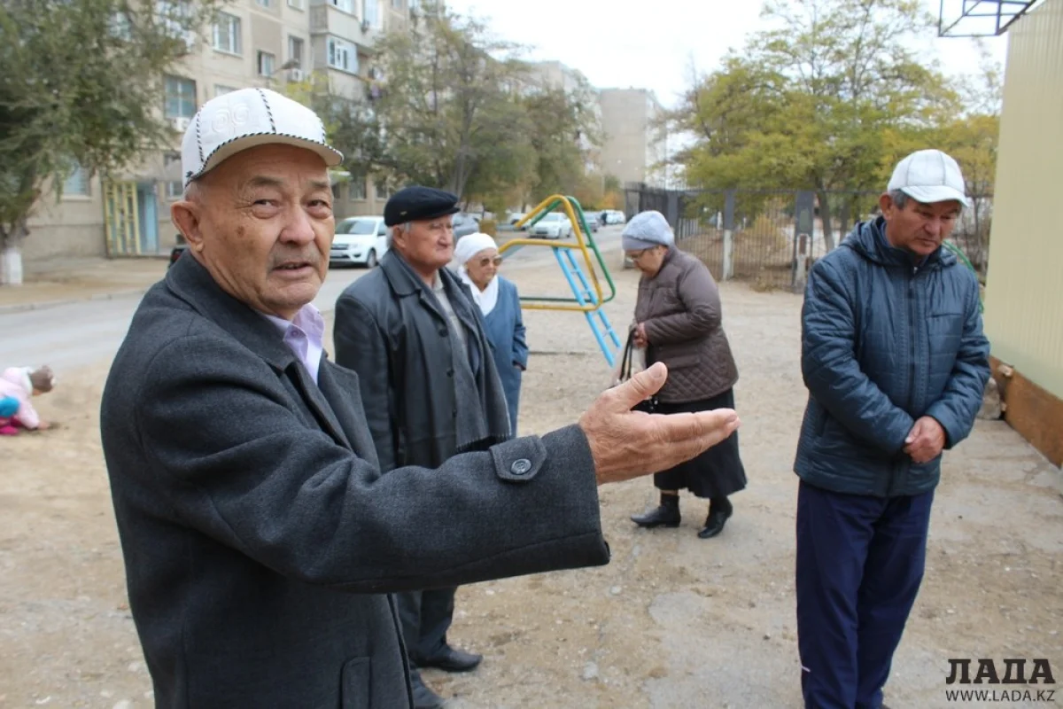 Недовольные жители 13 микрорайона дома №2||news_pic_more|<!--TBegin--><a href="https://img.lada.kz/2015-11/1446726580_img_4531.jpg" onclick="return hs.expand(this)" ><img src="https://img.lada.kz/2015-11/thumbs/1446726580_img_4531.jpg" alt='Жители 13 микрорайона недовольны строительством магазина на детской площадке' title='Жители 13 микрорайона недовольны строительством магазина на детской площадке'  /></a><!--TEnd--><br /><!--TBegin--><a href="https://img.lada.kz/2015-11/1446726570_img_4551.jpg" onclick="return hs.expand(this)" ><img src="https://img.lada.kz/2015-11/thumbs/1446726570_img_4551.jpg" alt='Жители 13 микрорайона недовольны строительством магазина на детской площадке' title='Жители 13 микрорайона недовольны строительством магазина на детской площадке'  /></a><!--TEnd--><br /><!--TBegin--><a href="https://img.lada.kz/2015-11/1446726563_img_4568.jpg" onclick="return hs.expand(this)" ><img src="https://img.lada.kz/2015-11/thumbs/1446726563_img_4568.jpg" alt='Жители 13 микрорайона недовольны строительством магазина на детской площадке' title='Жители 13 микрорайона недовольны строительством магазина на детской площадке'  /></a><!--TEnd--><br /><!--TBegin--><a href="https://img.lada.kz/2015-11/1446726584_img_4573.jpg" onclick="return hs.expand(this)" ><img src="https://img.lada.kz/2015-11/thumbs/1446726584_img_4573.jpg" alt='Жители 13 микрорайона недовольны строительством магазина на детской площадке' title='Жители 13 микрорайона недовольны строительством магазина на детской площадке'  /></a><!--TEnd--><br /><!--TBegin--><a href="https://img.lada.kz/2015-11/1446726562_img_4581.jpg" onclick="return hs.expand(this)" ><img src="https://img.lada.kz/2015-11/thumbs/1446726562_img_4581.jpg" alt='Жители 13 микрорайона недовольны строительством магазина на детской площадке' title='Жители 13 микрорайона недовольны строительством магазина на детской площадке'  /></a><!--TEnd-->