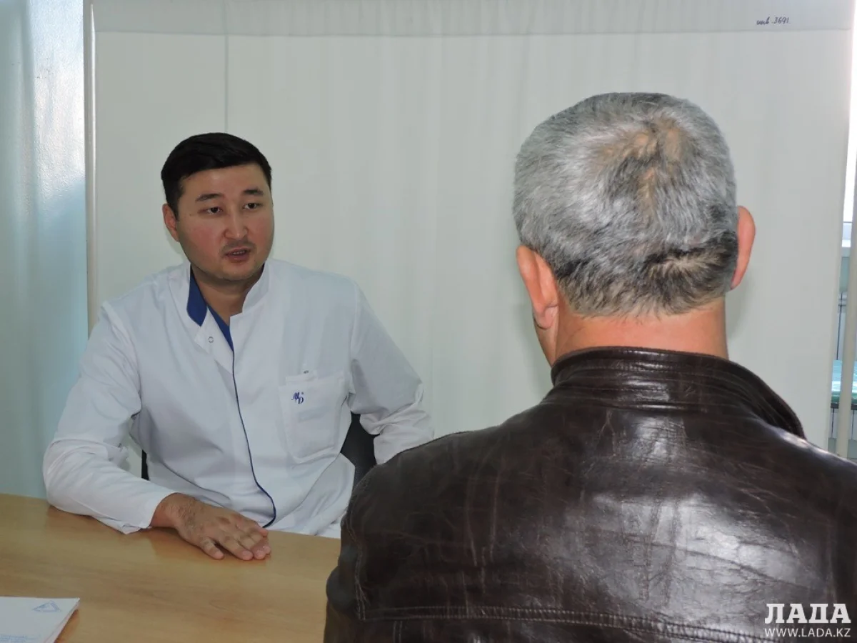 Прием ведет врач Т.Бримжаров