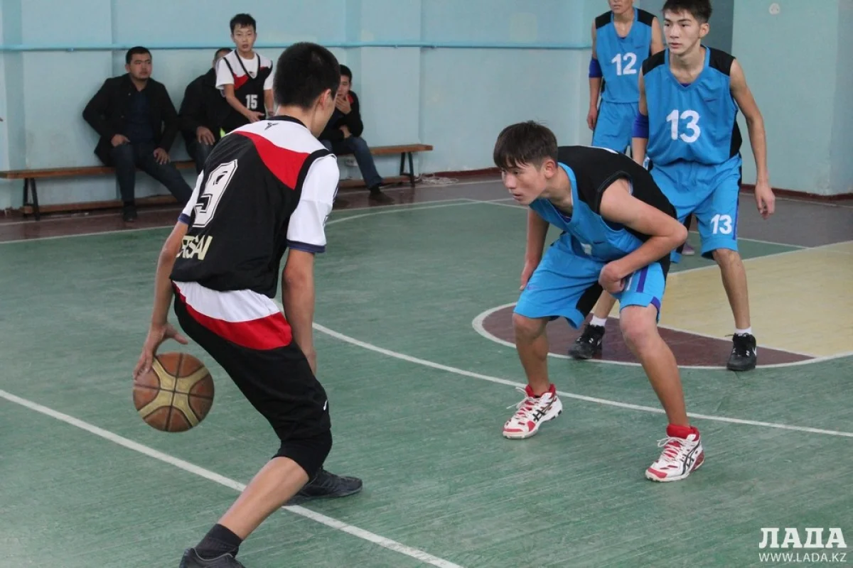 Игры мангистауской школьной лиги||news_pic_more|<!--TBegin--><a href="https://img.lada.kz/2015-11/1447072615_img_5643.jpg" onclick="return hs.expand(this)" ><img src="https://img.lada.kz/2015-11/thumbs/1447072615_img_5643.jpg" alt='В четвертом этапе игр школьной баскетбольной лиги Мангистау приняли участие восемь школ' title='В четвертом этапе игр школьной баскетбольной лиги Мангистау приняли участие восемь школ'  /></a><!--TEnd--><br /><!--TBegin--><a href="https://img.lada.kz/2015-11/1447072672_img_5661.jpg" onclick="return hs.expand(this)" ><img src="https://img.lada.kz/2015-11/thumbs/1447072672_img_5661.jpg" alt='В четвертом этапе игр школьной баскетбольной лиги Мангистау приняли участие восемь школ' title='В четвертом этапе игр школьной баскетбольной лиги Мангистау приняли участие восемь школ'  /></a><!--TEnd--><br /><!--TBegin--><a href="https://img.lada.kz/2015-11/1447072675_img_5679.jpg" onclick="return hs.expand(this)" ><img src="https://img.lada.kz/2015-11/thumbs/1447072675_img_5679.jpg" alt='В четвертом этапе игр школьной баскетбольной лиги Мангистау приняли участие восемь школ' title='В четвертом этапе игр школьной баскетбольной лиги Мангистау приняли участие восемь школ'  /></a><!--TEnd--><br /><!--TBegin--><a href="https://img.lada.kz/2015-11/1447072624_img_5706.jpg" onclick="return hs.expand(this)" ><img src="https://img.lada.kz/2015-11/thumbs/1447072624_img_5706.jpg" alt='В четвертом этапе игр школьной баскетбольной лиги Мангистау приняли участие восемь школ' title='В четвертом этапе игр школьной баскетбольной лиги Мангистау приняли участие восемь школ'  /></a><!--TEnd--><br /><!--TBegin--><a href="https://img.lada.kz/2015-11/1447072658_img_5721.jpg" onclick="return hs.expand(this)" ><img src="https://img.lada.kz/2015-11/thumbs/1447072658_img_5721.jpg" alt='В четвертом этапе игр школьной баскетбольной лиги Мангистау приняли участие восемь школ' title='В четвертом этапе игр школьной баскетбольной лиги Мангистау приняли участие восемь школ'  /></a><!--TEnd--><br /><!--TBegin--><a href="https://img.lada.kz/2015-11/1447072750_img_5768.jpg" onclick="return hs.expand(this)" ><img src="https://img.lada.kz/2015-11/thumbs/1447072750_img_5768.jpg" alt='В четвертом этапе игр школьной баскетбольной лиги Мангистау приняли участие восемь школ' title='В четвертом этапе игр школьной баскетбольной лиги Мангистау приняли участие восемь школ'  /></a><!--TEnd--><br /><!--TBegin--><a href="https://img.lada.kz/2015-11/1447072740_img_5770.jpg" onclick="return hs.expand(this)" ><img src="https://img.lada.kz/2015-11/thumbs/1447072740_img_5770.jpg" alt='В четвертом этапе игр школьной баскетбольной лиги Мангистау приняли участие восемь школ' title='В четвертом этапе игр школьной баскетбольной лиги Мангистау приняли участие восемь школ'  /></a><!--TEnd--><br /><!--TBegin--><a href="https://img.lada.kz/2015-11/1447072788_img_5785.jpg" onclick="return hs.expand(this)" ><img src="https://img.lada.kz/2015-11/thumbs/1447072788_img_5785.jpg" alt='В четвертом этапе игр школьной баскетбольной лиги Мангистау приняли участие восемь школ' title='В четвертом этапе игр школьной баскетбольной лиги Мангистау приняли участие восемь школ'  /></a><!--TEnd--><br /><!--TBegin--><a href="https://img.lada.kz/2015-11/1447072754_img_5852.jpg" onclick="return hs.expand(this)" ><img src="https://img.lada.kz/2015-11/thumbs/1447072754_img_5852.jpg" alt='В четвертом этапе игр школьной баскетбольной лиги Мангистау приняли участие восемь школ' title='В четвертом этапе игр школьной баскетбольной лиги Мангистау приняли участие восемь школ'  /></a><!--TEnd--><br /><!--TBegin--><a href="https://img.lada.kz/2015-11/1447072762_img_5861.jpg" onclick="return hs.expand(this)" ><img src="https://img.lada.kz/2015-11/thumbs/1447072762_img_5861.jpg" alt='В четвертом этапе игр школьной баскетбольной лиги Мангистау приняли участие восемь школ' title='В четвертом этапе игр школьной баскетбольной лиги Мангистау приняли участие восемь школ'  /></a><!--TEnd--><br /><!--TBegin--><a href="https://img.lada.kz/2015-11/1447072772_img_5866.jpg" onclick="return hs.expand(this)" ><img src="https://img.lada.kz/2015-11/thumbs/1447072772_img_5866.jpg" alt='В четвертом этапе игр школьной баскетбольной лиги Мангистау приняли участие восемь школ' title='В четвертом этапе игр школьной баскетбольной лиги Мангистау приняли участие восемь школ'  /></a><!--TEnd--><br /><!--TBegin--><a href="https://img.lada.kz/2015-11/1447072858_img_5909.jpg" onclick="return hs.expand(this)" ><img src="https://img.lada.kz/2015-11/thumbs/1447072858_img_5909.jpg" alt='В четвертом этапе игр школьной баскетбольной лиги Мангистау приняли участие восемь школ' title='В четвертом этапе игр школьной баскетбольной лиги Мангистау приняли участие восемь школ'  /></a><!--TEnd--><br /><!--TBegin--><a href="https://img.lada.kz/2015-11/1447072860_img_5946.jpg" onclick="return hs.expand(this)" ><img src="https://img.lada.kz/2015-11/thumbs/1447072860_img_5946.jpg" alt='В четвертом этапе игр школьной баскетбольной лиги Мангистау приняли участие восемь школ' title='В четвертом этапе игр школьной баскетбольной лиги Мангистау приняли участие восемь школ'  /></a><!--TEnd--><br /><!--TBegin--><a href="https://img.lada.kz/2015-11/1447072815_img_5965.jpg" onclick="return hs.expand(this)" ><img src="https://img.lada.kz/2015-11/thumbs/1447072815_img_5965.jpg" alt='В четвертом этапе игр школьной баскетбольной лиги Мангистау приняли участие восемь школ' title='В четвертом этапе игр школьной баскетбольной лиги Мангистау приняли участие восемь школ'  /></a><!--TEnd-->