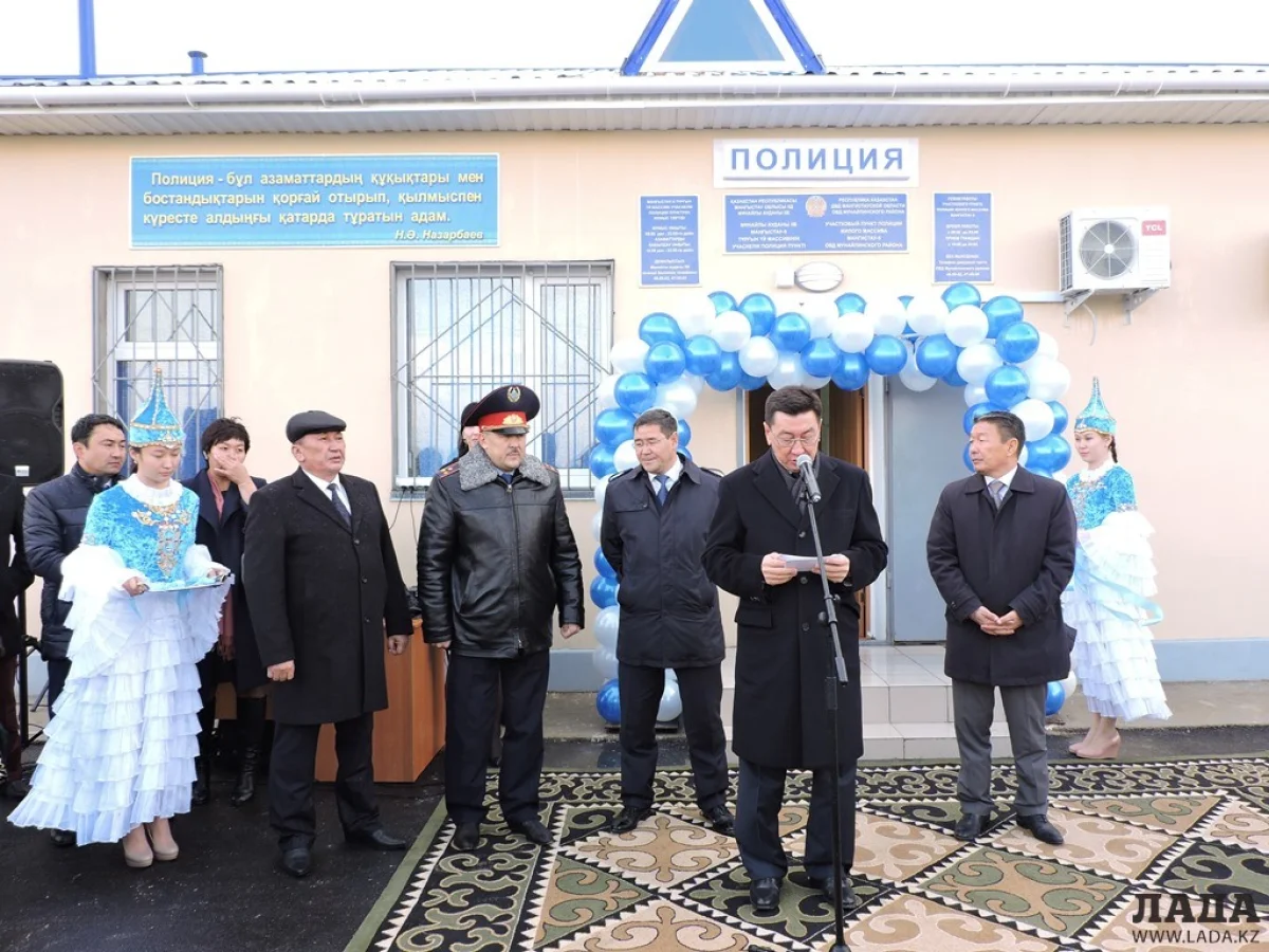 На открытии пункта полиции. Фото автора