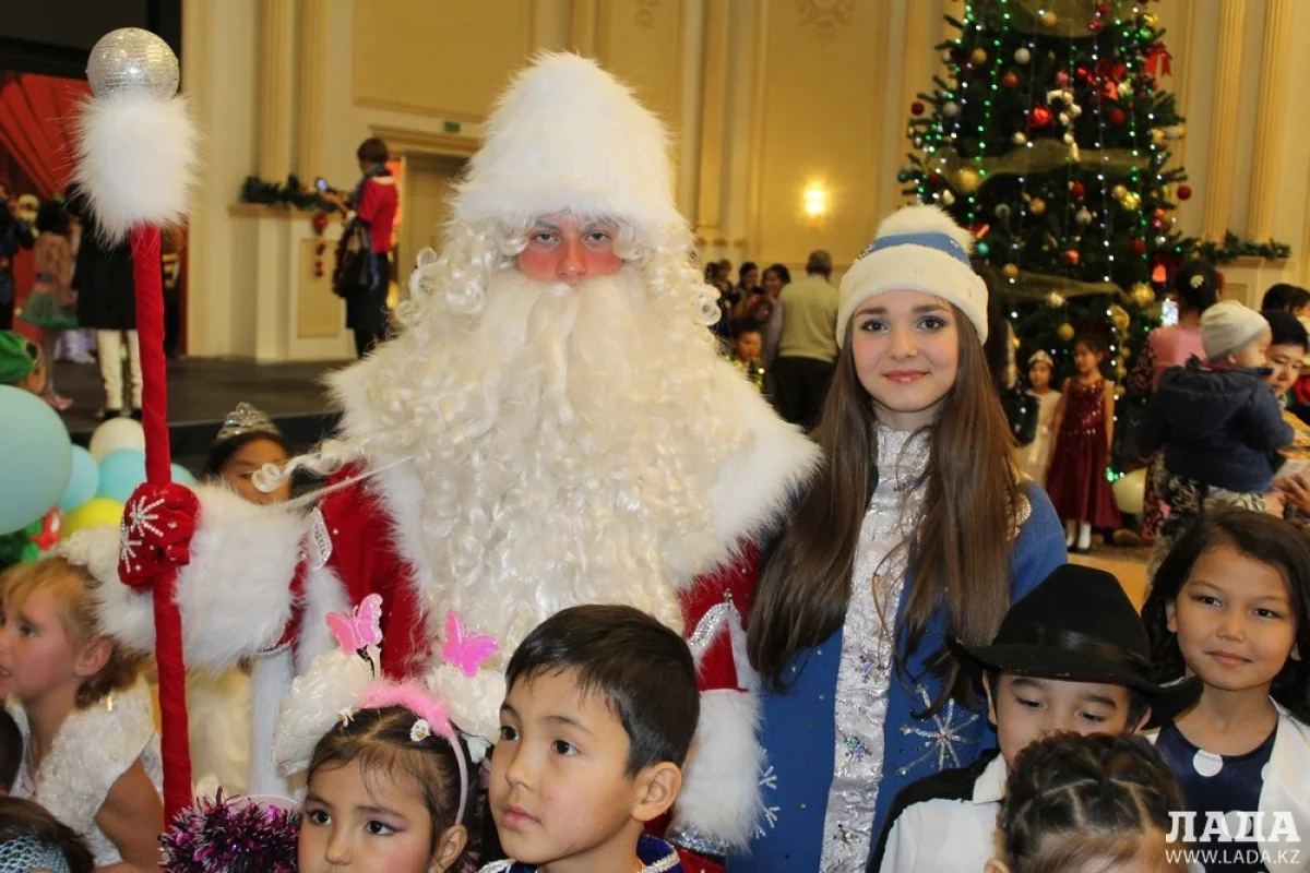Новогодняя благотворительная елка||news_pic_more|<!--TBegin--><a href="https://img.lada.kz/2015-12/1451035086_img_8635.jpg" onclick="return hs.expand(this)" ><img src="https://img.lada.kz/2015-12/thumbs/1451035086_img_8635.jpg" alt='Под патронажем фонда «Адал» в Актау прошел новогодний праздник для детей из малообеспеченных семей' title='Под патронажем фонда «Адал» в Актау прошел новогодний праздник для детей из малообеспеченных семей'  /></a><!--TEnd--><br /><!--TBegin--><a href="https://img.lada.kz/2015-12/1451035015_img_8638.jpg" onclick="return hs.expand(this)" ><img src="https://img.lada.kz/2015-12/thumbs/1451035015_img_8638.jpg" alt='Под патронажем фонда «Адал» в Актау прошел новогодний праздник для детей из малообеспеченных семей' title='Под патронажем фонда «Адал» в Актау прошел новогодний праздник для детей из малообеспеченных семей'  /></a><!--TEnd--><br /><!--TBegin--><a href="https://img.lada.kz/2015-12/1451035027_img_8647.jpg" onclick="return hs.expand(this)" ><img src="https://img.lada.kz/2015-12/thumbs/1451035027_img_8647.jpg" alt='Под патронажем фонда «Адал» в Актау прошел новогодний праздник для детей из малообеспеченных семей' title='Под патронажем фонда «Адал» в Актау прошел новогодний праздник для детей из малообеспеченных семей'  /></a><!--TEnd--><br /><!--TBegin--><a href="https://img.lada.kz/2015-12/1451035016_img_8658.jpg" onclick="return hs.expand(this)" ><img src="https://img.lada.kz/2015-12/thumbs/1451035016_img_8658.jpg" alt='Под патронажем фонда «Адал» в Актау прошел новогодний праздник для детей из малообеспеченных семей' title='Под патронажем фонда «Адал» в Актау прошел новогодний праздник для детей из малообеспеченных семей'  /></a><!--TEnd--><br /><!--TBegin--><a href="https://img.lada.kz/2015-12/1451035080_img_8668.jpg" onclick="return hs.expand(this)" ><img src="https://img.lada.kz/2015-12/thumbs/1451035080_img_8668.jpg" alt='Под патронажем фонда «Адал» в Актау прошел новогодний праздник для детей из малообеспеченных семей' title='Под патронажем фонда «Адал» в Актау прошел новогодний праздник для детей из малообеспеченных семей'  /></a><!--TEnd--><br /><!--TBegin--><a href="https://img.lada.kz/2015-12/1451034994_img_8709.jpg" onclick="return hs.expand(this)" ><img src="https://img.lada.kz/2015-12/thumbs/1451034994_img_8709.jpg" alt='Под патронажем фонда «Адал» в Актау прошел новогодний праздник для детей из малообеспеченных семей' title='Под патронажем фонда «Адал» в Актау прошел новогодний праздник для детей из малообеспеченных семей'  /></a><!--TEnd--><br /><!--TBegin--><a href="https://img.lada.kz/2015-12/1451035088_img_8717.jpg" onclick="return hs.expand(this)" ><img src="https://img.lada.kz/2015-12/thumbs/1451035088_img_8717.jpg" alt='Под патронажем фонда «Адал» в Актау прошел новогодний праздник для детей из малообеспеченных семей' title='Под патронажем фонда «Адал» в Актау прошел новогодний праздник для детей из малообеспеченных семей'  /></a><!--TEnd--><br /><!--TBegin--><a href="https://img.lada.kz/2015-12/1451035043_img_8736.jpg" onclick="return hs.expand(this)" ><img src="https://img.lada.kz/2015-12/thumbs/1451035043_img_8736.jpg" alt='Под патронажем фонда «Адал» в Актау прошел новогодний праздник для детей из малообеспеченных семей' title='Под патронажем фонда «Адал» в Актау прошел новогодний праздник для детей из малообеспеченных семей'  /></a><!--TEnd--><br /><!--TBegin--><a href="https://img.lada.kz/2015-12/1451035058_img_8745.jpg" onclick="return hs.expand(this)" ><img src="https://img.lada.kz/2015-12/thumbs/1451035058_img_8745.jpg" alt='Под патронажем фонда «Адал» в Актау прошел новогодний праздник для детей из малообеспеченных семей' title='Под патронажем фонда «Адал» в Актау прошел новогодний праздник для детей из малообеспеченных семей'  /></a><!--TEnd--><br /><!--TBegin--><a href="https://img.lada.kz/2015-12/1451035034_img_8748.jpg" onclick="return hs.expand(this)" ><img src="https://img.lada.kz/2015-12/thumbs/1451035034_img_8748.jpg" alt='Под патронажем фонда «Адал» в Актау прошел новогодний праздник для детей из малообеспеченных семей' title='Под патронажем фонда «Адал» в Актау прошел новогодний праздник для детей из малообеспеченных семей'  /></a><!--TEnd--><br /><!--TBegin--><a href="https://img.lada.kz/2015-12/1451035023_img_8765.jpg" onclick="return hs.expand(this)" ><img src="https://img.lada.kz/2015-12/thumbs/1451035023_img_8765.jpg" alt='Под патронажем фонда «Адал» в Актау прошел новогодний праздник для детей из малообеспеченных семей' title='Под патронажем фонда «Адал» в Актау прошел новогодний праздник для детей из малообеспеченных семей'  /></a><!--TEnd--><br /><!--TBegin--><a href="https://img.lada.kz/2015-12/1451035078_img_8770.jpg" onclick="return hs.expand(this)" ><img src="https://img.lada.kz/2015-12/thumbs/1451035078_img_8770.jpg" alt='Под патронажем фонда «Адал» в Актау прошел новогодний праздник для детей из малообеспеченных семей' title='Под патронажем фонда «Адал» в Актау прошел новогодний праздник для детей из малообеспеченных семей'  /></a><!--TEnd-->