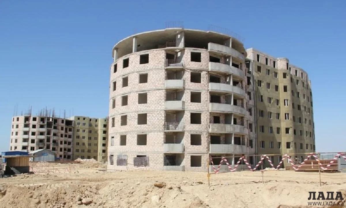 Дома в новых микрорайонах Актау