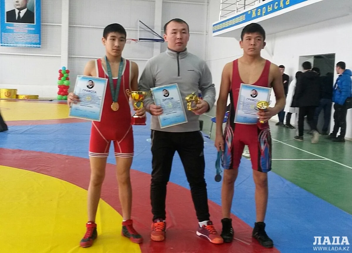 Награждение победителей. Фото предоставлено участниками конкурса.